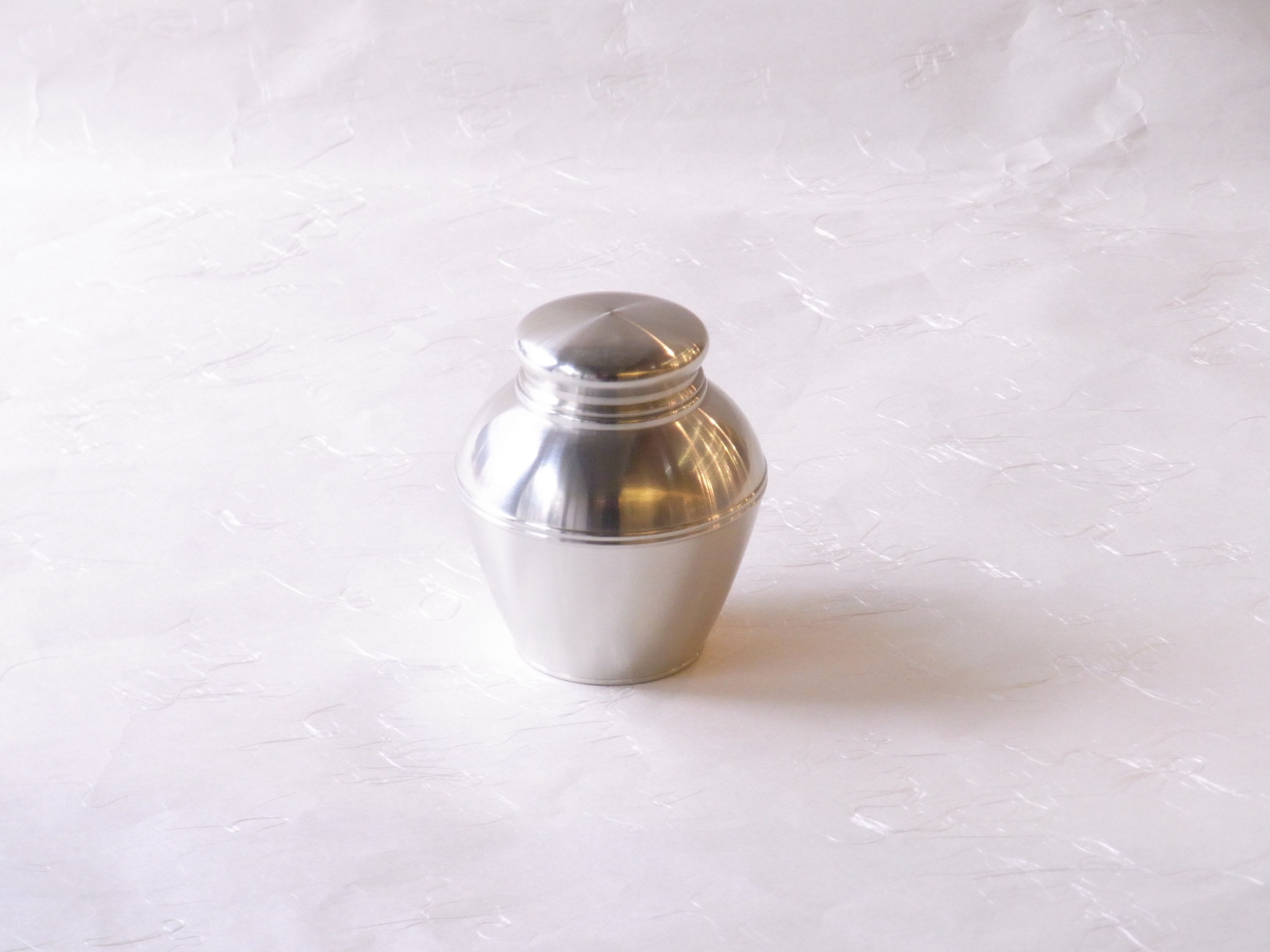 日本製 純錫（すず） 茶壺（茶入れ） | 小林漆陶 映える器ギャラリー 
