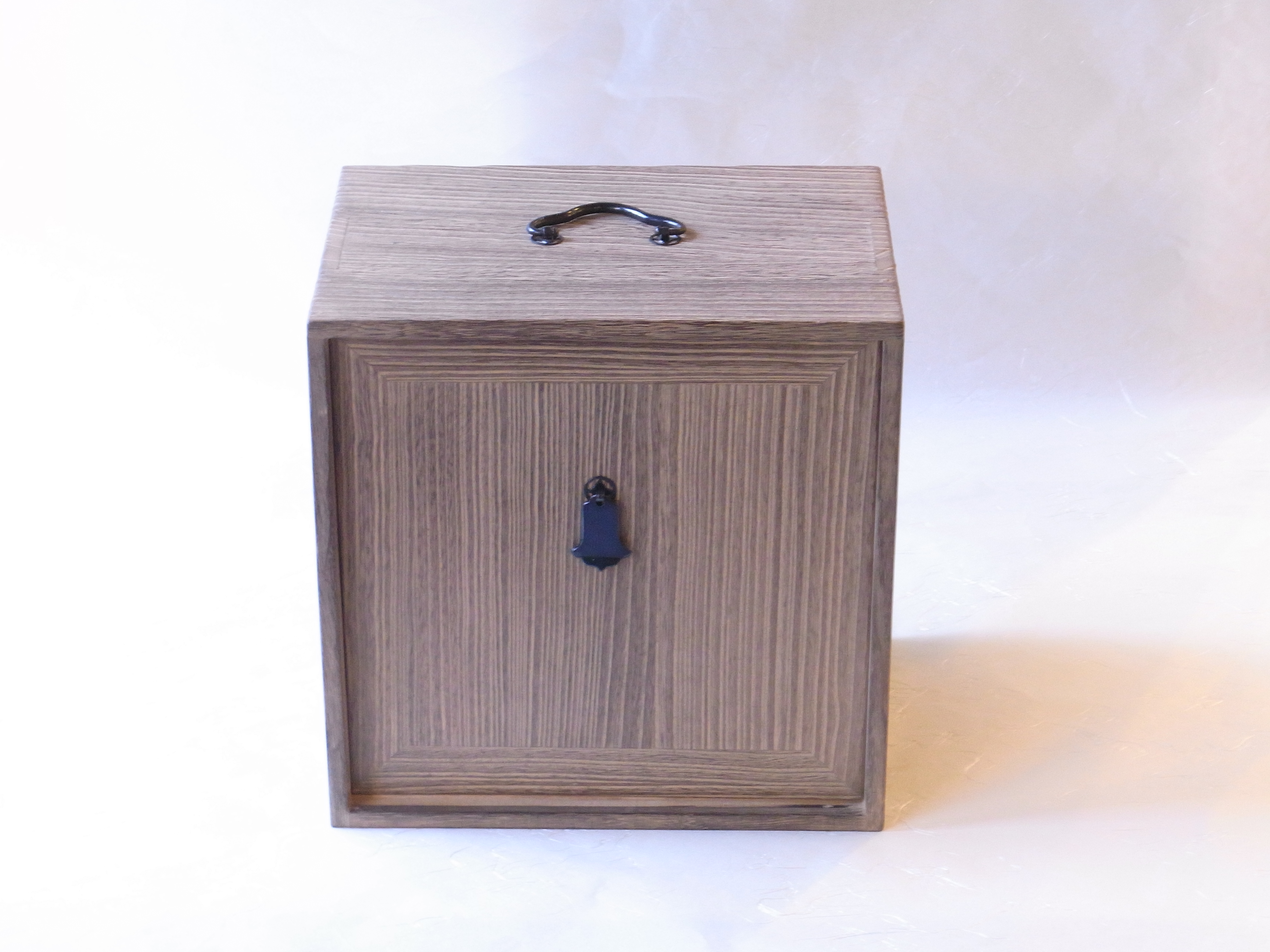 日本製 木製 色紙箱（タンス）焼桐 | 小林漆陶 映える器ギャラリー 