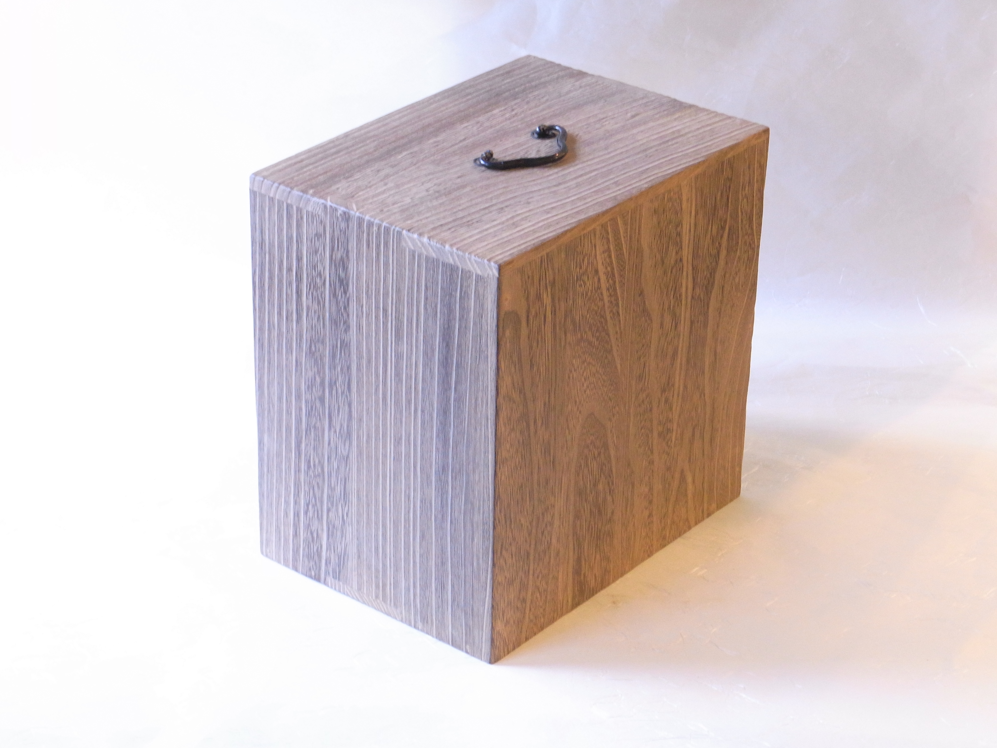 日本製 木製 色紙箱（タンス）焼桐 | 小林漆陶 映える器ギャラリー 