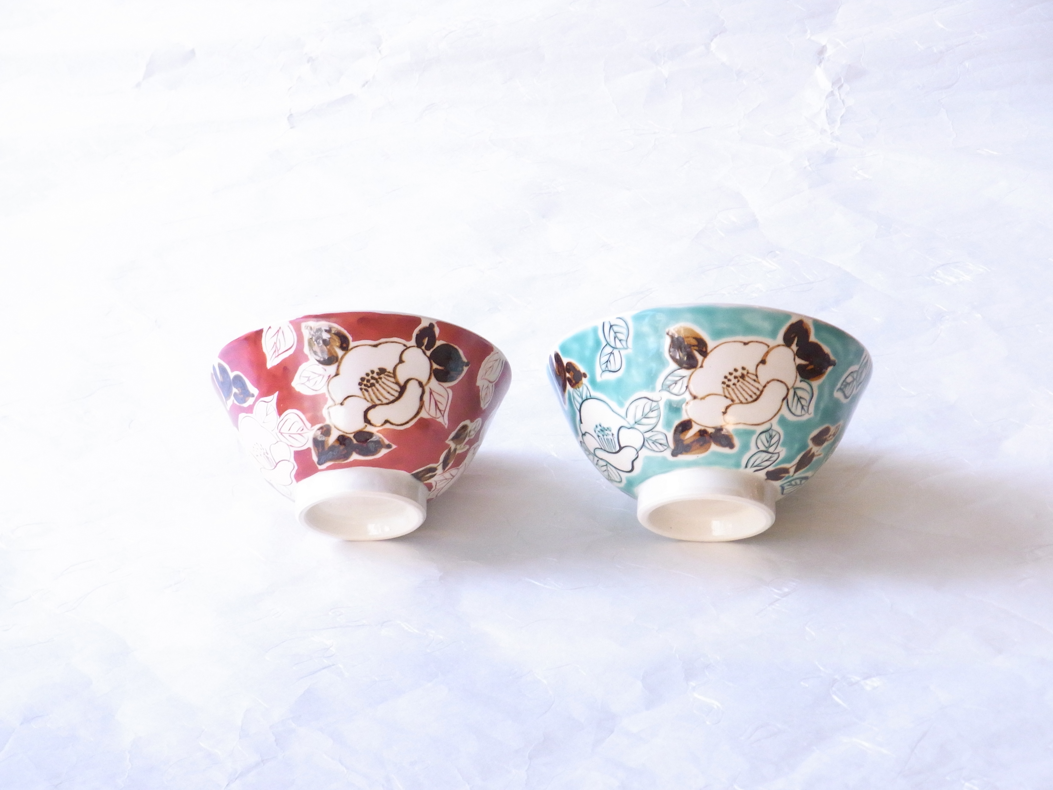 清水焼 道仙 作 青赤椿 組飯碗（ペア） | 小林漆陶 映える器ギャラリー 