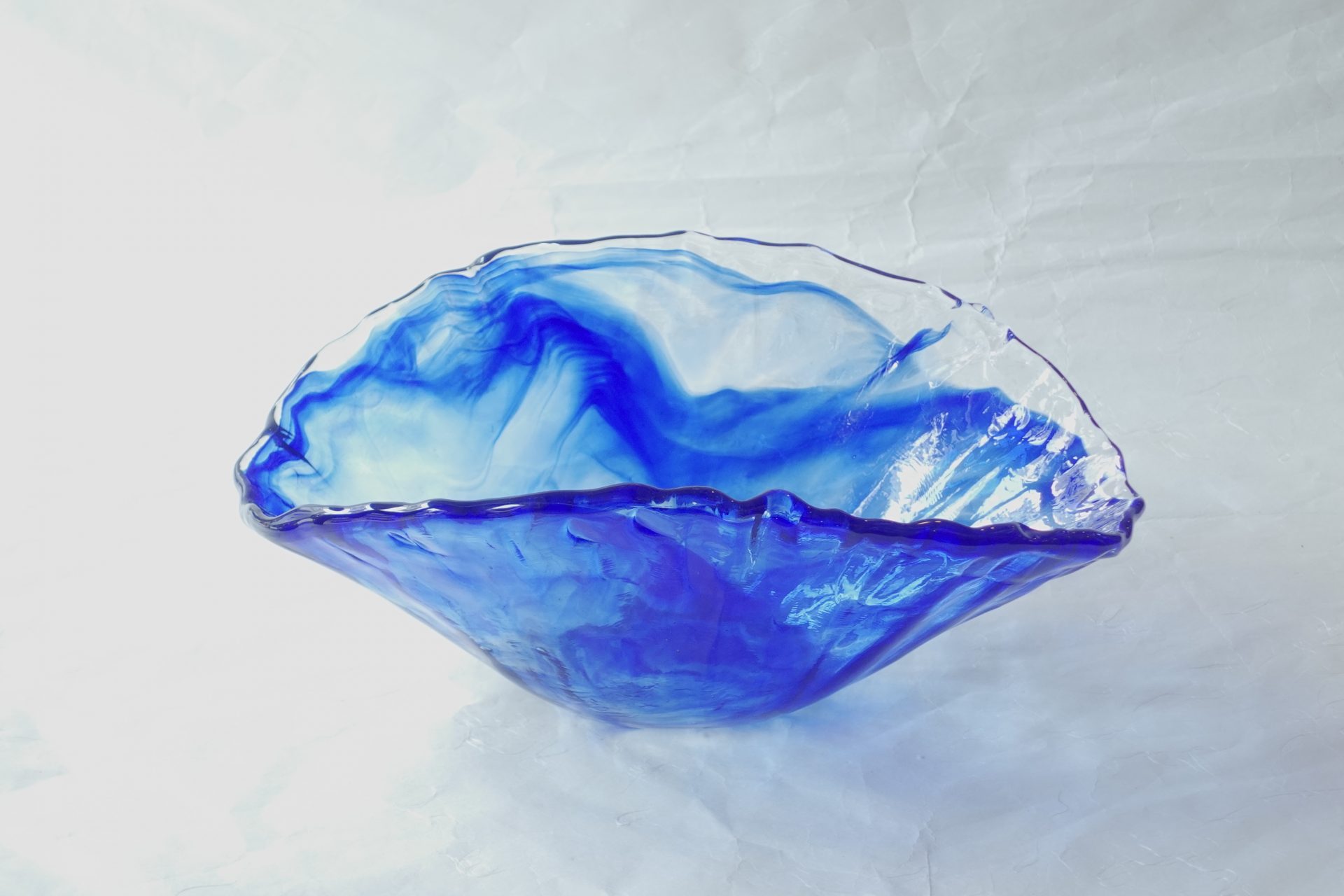 ガラス　日本製　手づくり　水盤　花器　ガラス職人　味わい　涼し気　ハンドメイド