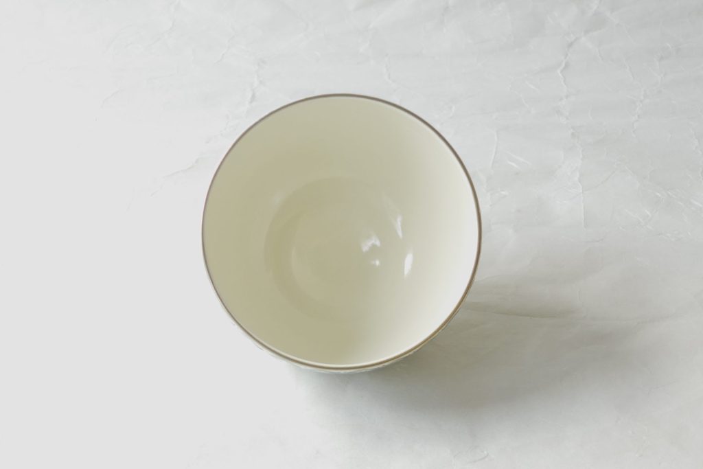 茶道具 茶の湯 茶道 清水焼 七宝 色絵 抹茶碗 ろくろ挽き 手描き 手間 技術 円満さが続く 吉祥文 縁起がいい 艶 きれい さわやか 立体的 緻密 豪華 軽い 繊細 日本製 和の器 食器 贈り物 ギフト 記念品 引出物 法要 お返し 専門店 リアル店舗 高品質 安らぎ いやし よりおいしく 安心 機能的 長持ち 人気 おすすめ 高機能 ネット通販 ネットショップ セレクトショップ 欲しい 購入 買う 買い物 岐阜県 岐阜市 美殿町 小林漆陶 特別な 選び抜かれた 品質重視 使いやすい 格安 老舗 誕生日 結婚 出産 入学 退職 母の日 父の日 敬老の日 クリスマス プレゼント 叙勲 長寿 新築 お祝い 御礼 内祝い 外国土産 海外みやげ 実店舗 使うと分かる 職人技 日本一の品揃え 日本一の在庫数 専門知識 百貨店にない 手作り お洒落 高級品 希少価値 上質な器 伝統工芸品 コスパ お値打ち お買い得 堅牢 飽きない 永く使える お気に入り 国産 料理が映える 満足感 豊かな食生活 豊かな食文化 こだわりの器 日本文化 他にない ここにしかない オリジナル 独自の 個性的 ここでしか買えない 超レアもの 一品もの 現品限り 入手困難 いい器 匠の技 美しい 実用的 外人が喜ぶ店 外人が珍しがる店 外人がうれしい店 日本各地の一級品を売る店 日本全国の器を売る店 本当にいいもの コスパ高い 一流品 修理 選りすぐりの逸品 周年記念 永年勤続表彰 退職記念 卒業記念 日本土産 岐阜土産 岐阜のおみやげ 岐阜の特産品 料理を引き立てる器 高級店 一流店 岐阜で一番 東海で一番 中部で一番 日本で一番 おしゃれな店 地域一番店