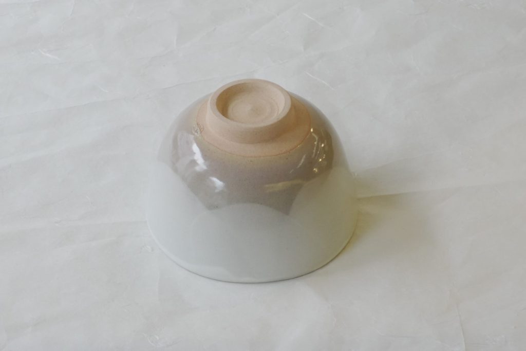 茶道具 茶の湯 茶道 清水焼 桜 抹茶碗 ろくろ挽き 白釉 手描き さくらの花 豪華 美しい 色彩豊か バランス 貫入 ちょうどいいサイズ 春を感じる かわいらしいデザイン日本製 和の器 食器 贈り物 ギフト 記念品 引出物 法要 お返し 専門店 リアル店舗 高品質 安らぎ いやし よりおいしく 安心 機能的 長持ち 人気 おすすめ 高機能 ネット通販 ネットショップ セレクトショップ 欲しい 購入 買う 買い物 岐阜県 岐阜市 美殿町 小林漆陶 特別な 選び抜かれた 品質重視 使いやすい 格安 老舗 誕生日 結婚 出産 入学 退職 母の日 父の日 敬老の日 クリスマス プレゼント 叙勲 長寿 新築 お祝い 御礼 内祝い 外国土産 海外みやげ 実店舗 使うと分かる 職人技 日本一の品揃え 日本一の在庫数 専門店 専門知識 百貨店にない 手作り お洒落 高級品 希少価値 上質な器 伝統工芸品 コスパ お値打ち お買い得 堅牢 飽きない 永く使える お気に入り 国産 料理が映える 満足感 豊かな食生活 豊かな食文化 こだわりの器 日本文化 他にない ここにしかない オリジナル 独自の 個性的 ここでしか買えない 超レアもの 一品もの 現品限り 入手困難 いい器 匠の技 美しい 実用的 外人が喜ぶ店 外人が珍しがる店 外人がうれしい店 日本各地の一級品を売る店 日本全国の器を売る店 本当にいいもの コスパ高い 一流品 修理 選りすぐりの逸品 周年記念 永年勤続表彰 退職記念 卒業記念 日本土産 岐阜土産 岐阜のおみやげ 岐阜の特産品 料理を引き立てる器 高級店 一流店 岐阜で一番 東海で一番 中部で一番 日本で一番 おしゃれな店 地域一番店