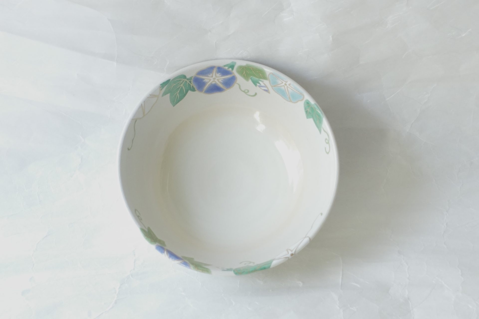 茶道　茶の湯　茶道具　清水焼　朝顔　平茶碗　夏茶碗　暑い時期　冷めやすい　手描き　美しい　さわやか　みずみずしい　豪華　ろくろ成形　薄手　軽い　繊細　ろくろ目　ほんのり赤み　御本　扱いやすい　日本製,和の器,食器,贈り物,ギフト,記念品,引出物,法要,お返し,専門店,リアル店舗,高品質,安らぎ,いやし,よりおいしく,安心,機能的,長持ち,人気,おすすめ,高機能,ネット通販,ネットショップ,セレクトショップ,欲しい,購入,買う,買い物,岐阜県,岐阜市,美殿町,小林漆陶,陶器店,漆器店,茶道具店,特別な,選び抜かれた,品質重視,使いやすい,格安,老舗,誕生日,結婚,出産,入学,退職,母の日,父の日,敬老の日,クリスマス,プレゼント,叙勲,長寿,新築,お祝い,御礼,内祝い,外国土産,海外みやげ,実店舗,使うと分かる,職人技,日本一の品揃え,日本一の在庫数,専門知識,百貨店にない,手作り,お洒落,高級品,希少価値,上質な器,伝統工芸品,コスパ,お値打ち,お買い得,堅牢,飽きない,永く使える,お気に入り,国産,料理が映える,満足感,豊かな食生活,豊かな食文化,こだわりの器,日本文化,他にない,ここにしかない,オリジナル,独自の,個性的,ここでしか買えない,超レアもの,一品もの,現品限り,入手困難,いい器,匠の技,美しい,実用的,外人が喜ぶ店,外人が珍しがる店,外人がうれしい店,日本各地の一級品を売る店,日本全国の器を売る店,本当にいいもの,コスパ高い,一流品,修理,選りすぐりの逸品,周年記念,永年勤続表彰,退職記念,卒業記念,日本土産,岐阜土産,岐阜のおみやげ,岐阜の特産品,料理を引き立てる器,高級店,一流店,岐阜で一番,東海で一番,中部で一番,日本で一番,おしゃれな店,地域一番店, Japanesetableware,,Japanesecrafts,,Japaneseceramics,,Japanesepottery,,Handcrafted,,,,TraditionalCrafts,,Japaneseculture,Traditionalart,,Japaneseteautensils,,TeaCeremony,