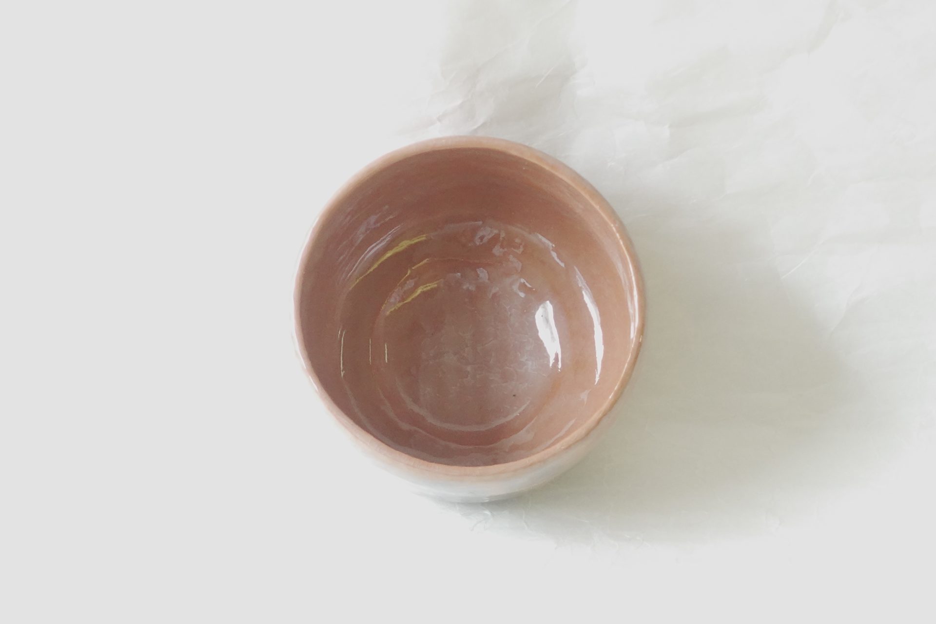 茶道 茶の湯 茶道具 清水焼 佐々木松楽 赤楽茶碗 楽焼 茶の湯 千利休 艶やか 薄作り 軽い 手に馴染む 飲みやすい 扱いやすい 楽茶碗 日本製 和の器 食器 贈り物 ギフト 記念品 引出物 法要 お返し 専門店 リアル店舗 高品質 安らぎ いやし よりおいしく 安心 機能的 長持ち 人気 おすすめ 高機能 ネット通販 ネットショップ オンラインショップ セレクトショップ 欲しい 購入 買う 買い物 岐阜県 岐阜市 美殿町 小林漆陶 陶器店 漆器店 茶道具店 特別な 選び抜かれた 品質重視 使いやすい 格安 老舗 誕生日 結婚 出産 入学 退職 母の日 父の日 敬老の日 クリスマス プレゼント 叙勲 長寿 新築 お祝い 御礼 内祝い 外国土産 海外みやげ 実店舗 使うと分かる 職人技 日本一の品揃え 日本一の在庫数 専門知識 百貨店にない 手作り お洒落 高級品 希少価値 上質な器 伝統工芸品 コスパ お値打ち お買い得 堅牢 飽きない 永く使える お気に入り 国産 料理が映える 満足感 豊かな食生活 豊かな食文化 こだわりの器 日本文化 他にない ここにしかない オリジナル 独自の 個性的 ここでしか買えない 超レアもの 一品もの 現品限り 入手困難 いい器 匠の技 美しい 実用的 外人が喜ぶ店 外人が珍しがる店 外人がうれしい店 日本各地の一級品を売る店 日本全国の器を売る店 本当にいいもの コスパ高い 一流品 修理 選りすぐりの逸品 周年記念 永年勤続表彰 退職記念 卒業記念 日本土産 岐阜土産 岐阜のおみやげ 岐阜の特産品 料理を引き立てる器 高級店 一流店 岐阜で一番 東海で一番 中部で一番 日本で一番 おしゃれな店 地域一番店 JapanesetablewareJapanesecrafts Japaneseceramics Japanesepottery Handcrafted TraditionalCrafts Japaneseculture Traditionalart Japaneseteautensils TeaCeremony 　