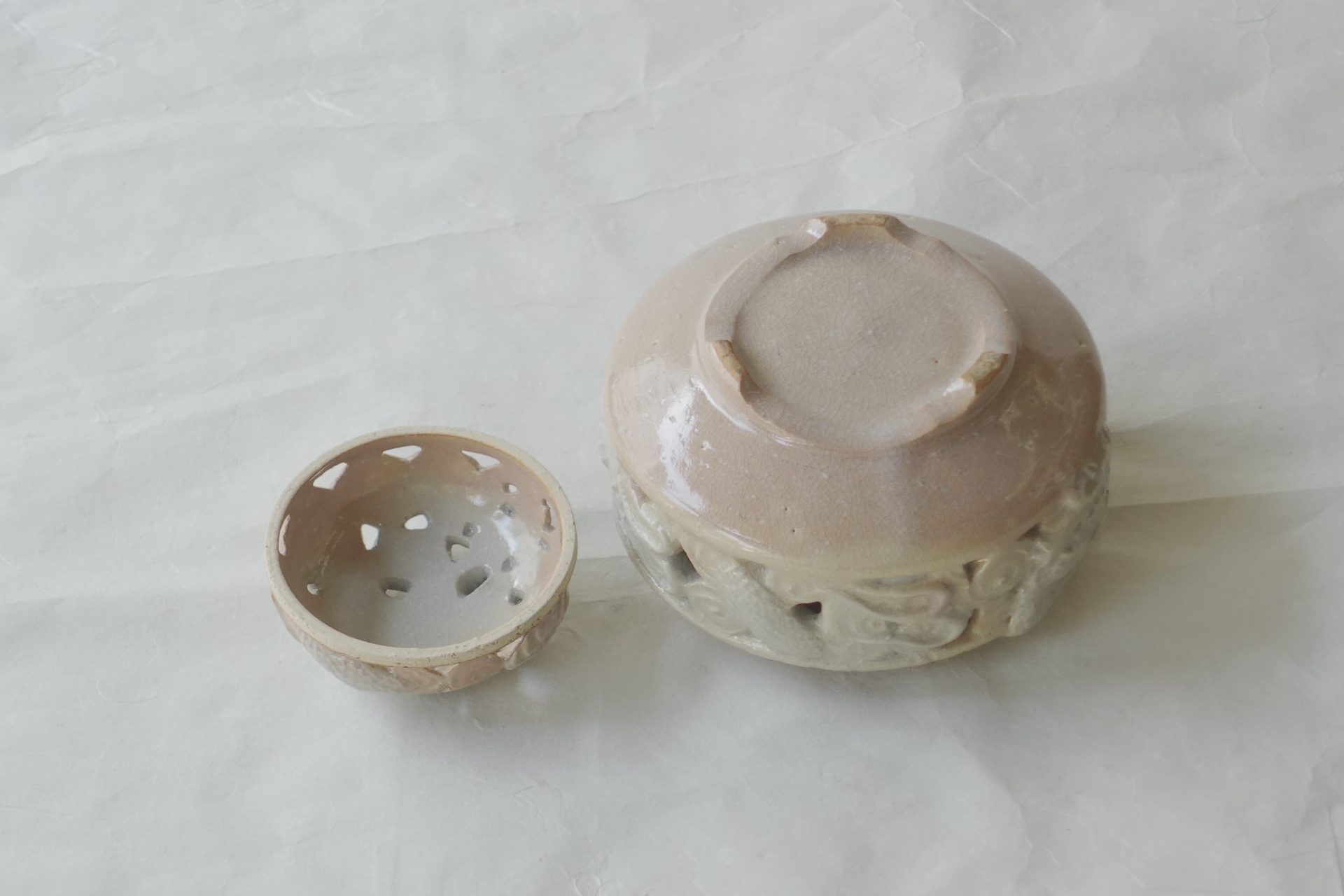 萩焼 龍 香炉 透かし 力強い 立体的 安定性 神秘の力 金運 収穫 商売繁盛 財運向上 実用的 迫力 土物のよさ 逸品 美濃焼 鉄瓶 陶器 漆 漆器 有田焼 金継ぎ 焼き物 食器 陶磁器 伝統工芸品 茶碗 工芸品 九谷焼 南部鉄器 陶芸 陶器市 岐阜 焼き物 磁器 瀬戸物 岐阜県 岐阜市 美殿町６−番地 小林漆陶 漆塗り器 織部焼 小林漆器 箸 金継ぎ お香 食器 茶道具 陶器 美濃焼専門店 お皿 ceramics ih pottery うつわ うつわ屋 お皿屋さん お茶 お茶碗 お箸 かまど この辺に陶器屋さんってあります とうきいち やきもの ガラス工房 ギフト　ギフトショップ マグカップ モダン焼物 レンジできる陶器 切子 南部鉄器 どこ　岐阜市南部鉄器販売店 南部鉄器購入 岐阜県器屋 土鍋 岐阜小洒落たお皿 お椀が出る店 器 塗り物 漆塗り 陶器屋さん 食器屋さん お椀 ひのき 岐阜城周辺茶道具 販売陶器 販売陶器屋さん 陶器店 漆器店 岐阜有名な器屋さん 岐阜県食器売ってるところ 岐阜駅 陶器工芸品店 徳利 売ってる店 急須販売 扇子 抹茶 掛け軸 修復 日本陶瓷 漆器 木の食器 樺細工 江戸切子 食器 漆の器 漆器 うるし 漆器店 漆塗 漆椀 火鉢 灰 美殿町商店街 美濃焼ショップ 岐阜市 湯呑み お店 付近 美濃焼き専門店 美濃焼販売 花瓶 茶器 オンライン輪島塗 なつめ 店近くのガラス屋さん 近くの陶器屋さん 酒器 ガラス 金継ぎ依頼 岐阜鉄器鉄瓶 取扱店 Japanese 陶器 修理 陶器専門店 陶器小売店 岐阜陶器屋 陶器店 陶磁器 陶磁器専門店 陶芸家 おすすめ お店 岐阜食洗機対応 漆椀 JapanesetablewareJapanesecrafts Japaneseceramics Japanesepottery Handcrafted TraditionalCrafts Japaneseculture Traditionalart Japaneseteautensils TeaCeremony Japaneselacquerware インテリア 一輪挿し 入れ物 陶芸 陶芸皿 陶器いろいろ 陶器店 絵皿 絵柄 オンラインショップ 置物 おひつ オーブントースター 置物スタイリッシュ お皿 オブジェ 置物かわいい お皿陶磁器 お椀陶器 陶器欠損補修 花瓶 貫入 傘立て 陶器花 カップ 花 陶磁器 陶器金継ぎ キャニスター 器 急須 京都 金彩 九州 急須 陶芸食器 コーヒーカップ コップ 小物入れ 皿 ごはん鍋 食洗機 修理 食器 修理金継ぎ 陶器販売 瀬戸物 染付 タンブラー 耐熱陶器 茶碗 近くの陶器店 通販 土物 通販 手作り陶器 陶磁器 鍋