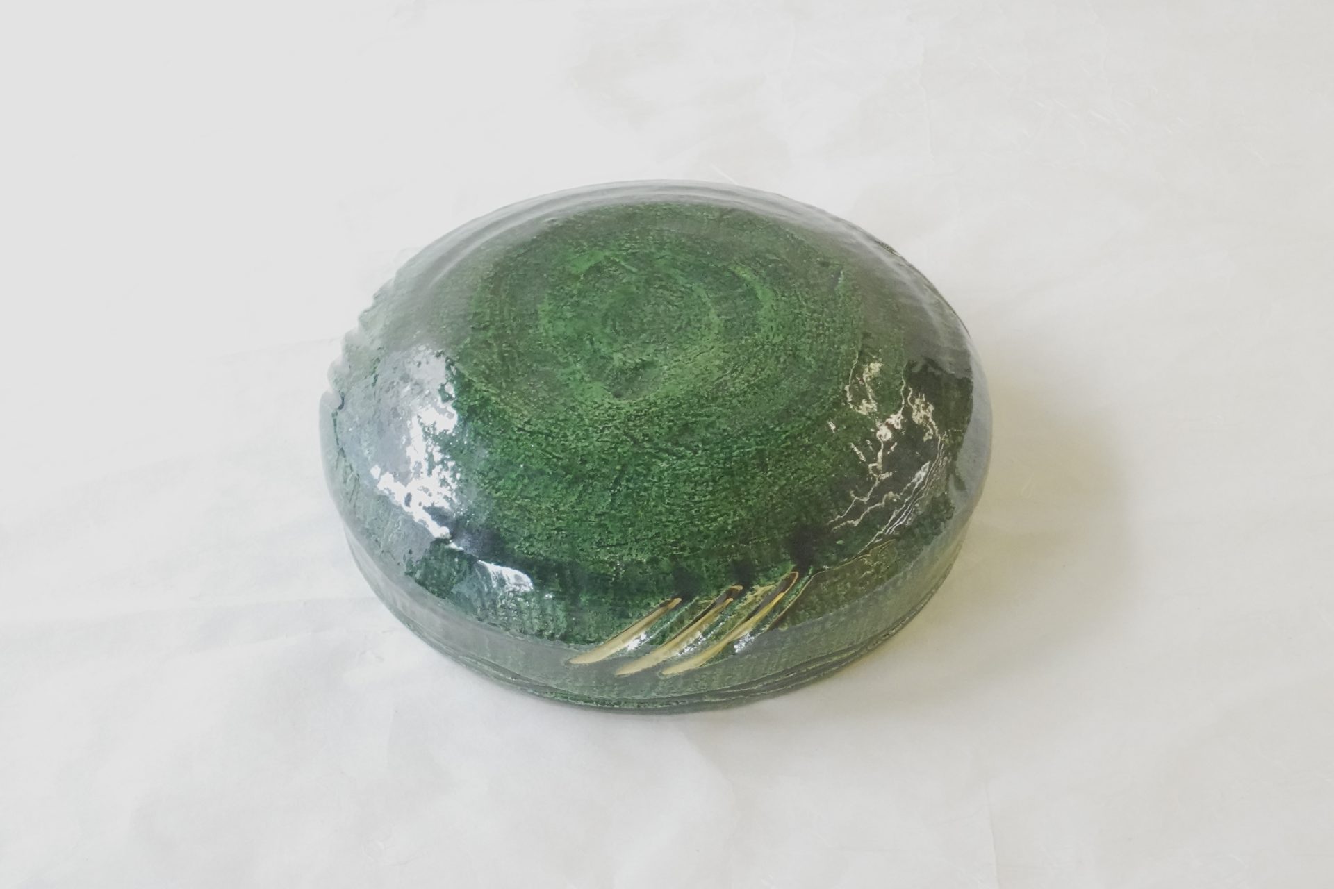 茶道 茶の湯 茶道具 佐々木昭楽 青楽 風炉用 灰器 炭点前 灰 小ぶり 楽焼 どっしり 安定 押印 使いやすい 日本製 和の器 食器 贈り物 ギフト 記念品 引出物 法要 お返し 専門店 リアル店舗 高品質 安らぎ いやし よりおいしく 安心 機能的 長持ち 人気 おすすめ 高機能 ネット通販 ネットショップ オンラインショップ セレクトショップ 欲しい 購入 買う 買い物 岐阜県 岐阜市 美殿町 小林漆陶 陶器店 漆器店 茶道具店 特別な 選び抜かれた 品質重視 使いやすい 格安 老舗 誕生日 結婚 出産 入学 退職 母の日 父の日 敬老の日 クリスマス プレゼント 叙勲 長寿 新築 お祝い 御礼 内祝い 外国土産 海外みやげ 実店舗 使うと分かる 職人技 日本一の品揃え 日本一の在庫数 専門知識 百貨店にない 手作り お洒落 高級品 希少価値 上質な器 伝統工芸品 コスパ お値打ち お買い得 堅牢 飽きない 永く使える お気に入り 国産 料理が映える 満足感 豊かな食生活 豊かな食文化 こだわりの器 日本文化 他にない ここにしかない オリジナル 独自の 個性的 ここでしか買えない 超レアもの 一品もの 現品限り 入手困難 いい器 匠の技 美しい 実用的 外人が喜ぶ店 外人が珍しがる店 外人がうれしい店 日本各地の一級品を売る店 日本全国の器を売る店 本当にいいもの コスパ高い 一流品 修理 選りすぐりの逸品 周年記念 永年勤続表彰 退職記念 卒業記念 日本土産 岐阜土産 岐阜のおみやげ 岐阜の特産品 料理を引き立てる器 高級店 一流店 岐阜で一番 東海で一番 中部で一番 日本で一番 おしゃれな店 地域一番店 JapanesetablewareJapanesecrafts Japaneseceramics Japanesepottery Handcrafted TraditionalCrafts Japaneseculture Traditionalart Japaneseteautensils TeaCeremony