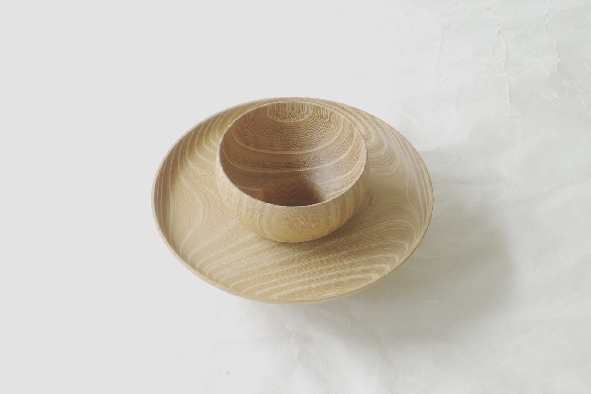 茶道 茶の湯 茶道具 漆器 山中塗 木製 貴人台 きにんだい 貴人点 天目台 天目茶碗 木地 新しいもの 神前 献茶 清浄第一 ケヤキ 美しい木目 木のぬくもり 白木地 清潔感 ご先祖様 供茶 日本製 和の器 食器 贈り物 ギフト 記念品 引出物 法要 お返し 専門店 リアル店舗 高品質 安らぎ いやし よりおいしく 安心 機能的 長持ち 人気 おすすめ 高機能 ネット通販 ネットショップ オンラインショップ セレクトショップ 欲しい 購入 買う 買い物 岐阜県 岐阜市 美殿町 小林漆陶 陶器店 漆器店 茶道具店 特別な 選び抜かれた 品質重視 使いやすい 格安 老舗 誕生日 結婚 出産 入学 退職 母の日 父の日 敬老の日 クリスマス プレゼント 叙勲 長寿 新築 お祝い 御礼 内祝い 外国土産 海外みやげ 実店舗 使うと分かる 職人技 日本一の品揃え 日本一の在庫数 専門知識 百貨店にない 手作り お洒落 高級品 希少価値 上質な器 伝統工芸品 コスパ お値打ち お買い得 堅牢 飽きない 永く使える お気に入り 国産 料理が映える 満足感 豊かな食生活 豊かな食文化 こだわりの器 日本文化 他にない ここにしかない オリジナル 独自の 個性的 ここでしか買えない 超レアもの 一品もの 現品限り 入手困難 いい器 匠の技 美しい 実用的 外人が喜ぶ店 外人が珍しがる店 外人がうれしい店 日本各地の一級品を売る店 日本全国の器を売る店 本当にいいもの コスパ高い 一流品 修理 選りすぐりの逸品 周年記念 永年勤続表彰 退職記念 卒業記念 日本土産 岐阜土産 岐阜のおみやげ 岐阜の特産品 料理を引き立てる器 高級店 一流店 岐阜で一番 東海で一番 中部で一番 日本で一番 おしゃれな店 地域一番店 JapanesetablewareJapanesecrafts Handcrafted TraditionalCrafts Japaneseculture Traditionalart Japaneseteautensils TeaCeremony Japaneselacquerware