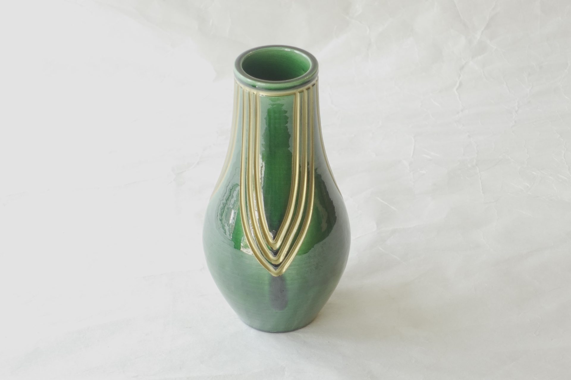 茶道 茶の湯 茶道具 清水焼 佐々木松楽 杓立 柄杓 火箸 皆具 総荘り 緑釉 青楽 艶 美しい 笹紋 金使いやすい 安定 日本製 和の器 食器 贈り物 ギフト 記念品 引出物 法要 お返し 専門店 リアル店舗 高品質 安らぎ いやし よりおいしく 安心 機能的 長持ち 人気 おすすめ 高機能 ネット通販 ネットショップ オンラインショップ セレクトショップ 欲しい 購入 買う 買い物 岐阜県 岐阜市 美殿町 小林漆陶 陶器店 漆器店 茶道具店 特別な 選び抜かれた 品質重視 使いやすい 格安 老舗 誕生日 結婚 出産 入学 退職 母の日 父の日 敬老の日 クリスマス プレゼント 叙勲 長寿 新築 お祝い 御礼 内祝い 外国土産 海外みやげ 実店舗 使うと分かる 職人技 日本一の品揃え 日本一の在庫数 専門知識 百貨店にない 手作り お洒落 高級品 希少価値 上質な器 伝統工芸品 コスパ お値打ち お買い得 堅牢 飽きない 永く使える お気に入り 国産 料理が映える 満足感 豊かな食生活 豊かな食文化 こだわりの器 日本文化 他にない ここにしかない オリジナル 独自の 個性的 ここでしか買えない 超レアもの 一品もの 現品限り 入手困難 いい器 匠の技 美しい 実用的 外人が喜ぶ店 外人が珍しがる店 外人がうれしい店 日本各地の一級品を売る店 日本全国の器を売る店 本当にいいもの コスパ高い 一流品 修理 選りすぐりの逸品 周年記念 永年勤続表彰 退職記念 卒業記念 日本土産 岐阜土産 岐阜のおみやげ 岐阜の特産品 料理を引き立てる器 高級店 一流店 岐阜で一番 東海で一番 中部で一番 日本で一番 おしゃれな店 地域一番店 JapanesetablewareJapanesecrafts Japaneseceramics Japanesepottery Handcrafted TraditionalCrafts Japaneseculture Traditionalart Japaneseteautensils TeaCeremony