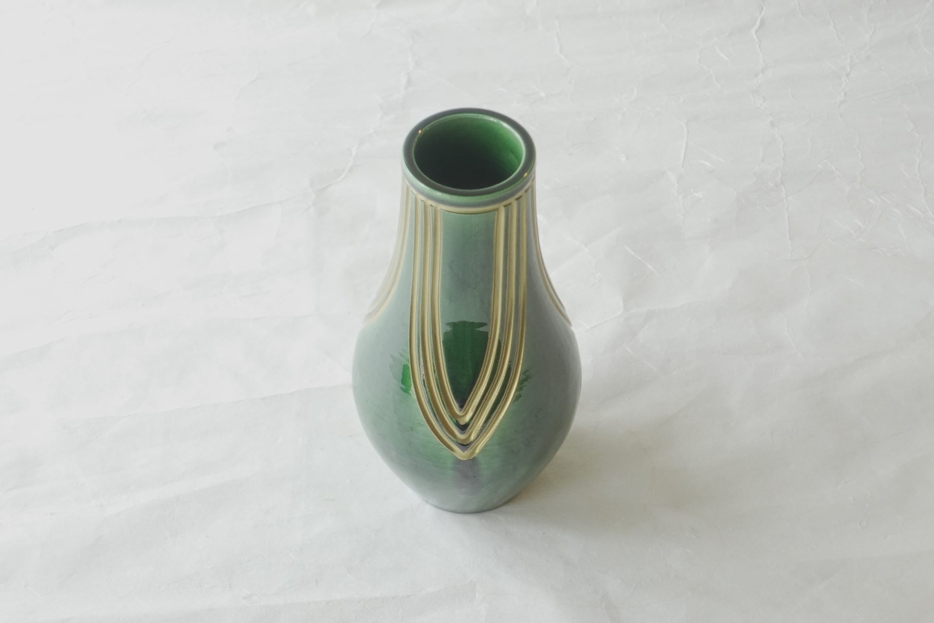 茶道 茶の湯 茶道具 清水焼 佐々木松楽 杓立 柄杓 火箸 皆具 総荘り 緑釉 青楽 艶 美しい 笹紋 金使いやすい 安定 日本製 和の器 食器 贈り物 ギフト 記念品 引出物 法要 お返し 専門店 リアル店舗 高品質 安らぎ いやし よりおいしく 安心 機能的 長持ち 人気 おすすめ 高機能 ネット通販 ネットショップ オンラインショップ セレクトショップ 欲しい 購入 買う 買い物 岐阜県 岐阜市 美殿町 小林漆陶 陶器店 漆器店 茶道具店 特別な 選び抜かれた 品質重視 使いやすい 格安 老舗 誕生日 結婚 出産 入学 退職 母の日 父の日 敬老の日 クリスマス プレゼント 叙勲 長寿 新築 お祝い 御礼 内祝い 外国土産 海外みやげ 実店舗 使うと分かる 職人技 日本一の品揃え 日本一の在庫数 専門知識 百貨店にない 手作り お洒落 高級品 希少価値 上質な器 伝統工芸品 コスパ お値打ち お買い得 堅牢 飽きない 永く使える お気に入り 国産 料理が映える 満足感 豊かな食生活 豊かな食文化 こだわりの器 日本文化 他にない ここにしかない オリジナル 独自の 個性的 ここでしか買えない 超レアもの 一品もの 現品限り 入手困難 いい器 匠の技 美しい 実用的 外人が喜ぶ店 外人が珍しがる店 外人がうれしい店 日本各地の一級品を売る店 日本全国の器を売る店 本当にいいもの コスパ高い 一流品 修理 選りすぐりの逸品 周年記念 永年勤続表彰 退職記念 卒業記念 日本土産 岐阜土産 岐阜のおみやげ 岐阜の特産品 料理を引き立てる器 高級店 一流店 岐阜で一番 東海で一番 中部で一番 日本で一番 おしゃれな店 地域一番店 JapanesetablewareJapanesecrafts Japaneseceramics Japanesepottery Handcrafted TraditionalCrafts Japaneseculture Traditionalart Japaneseteautensils TeaCeremony