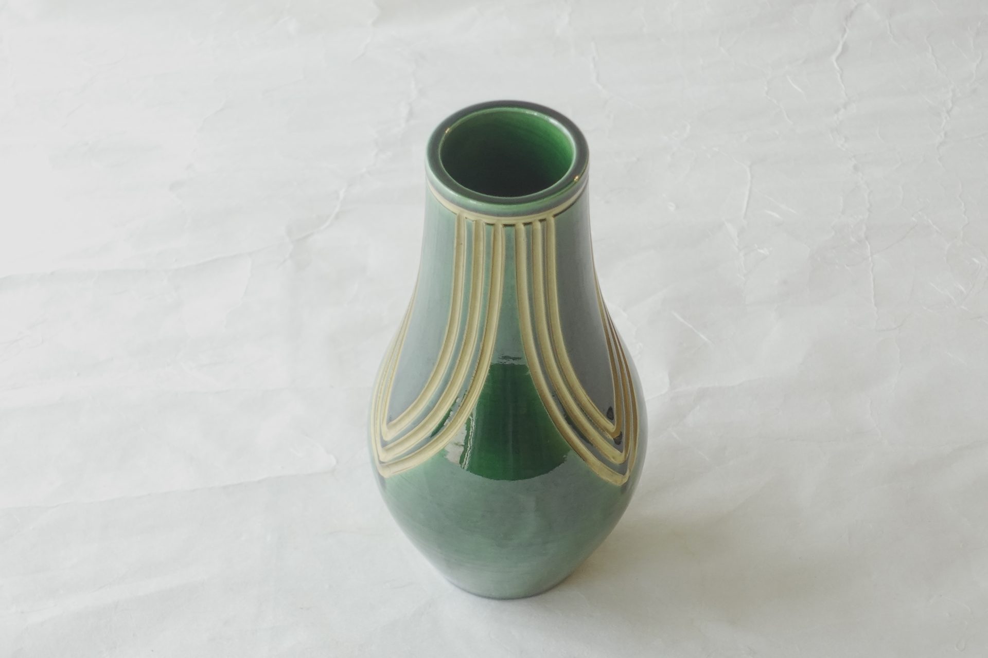 茶道 茶の湯 茶道具 清水焼 佐々木松楽 杓立 柄杓 火箸 皆具 総荘り 緑釉 青楽 艶 美しい 笹紋 金使いやすい 安定 日本製 和の器 食器 贈り物 ギフト 記念品 引出物 法要 お返し 専門店 リアル店舗 高品質 安らぎ いやし よりおいしく 安心 機能的 長持ち 人気 おすすめ 高機能 ネット通販 ネットショップ オンラインショップ セレクトショップ 欲しい 購入 買う 買い物 岐阜県 岐阜市 美殿町 小林漆陶 陶器店 漆器店 茶道具店 特別な 選び抜かれた 品質重視 使いやすい 格安 老舗 誕生日 結婚 出産 入学 退職 母の日 父の日 敬老の日 クリスマス プレゼント 叙勲 長寿 新築 お祝い 御礼 内祝い 外国土産 海外みやげ 実店舗 使うと分かる 職人技 日本一の品揃え 日本一の在庫数 専門知識 百貨店にない 手作り お洒落 高級品 希少価値 上質な器 伝統工芸品 コスパ お値打ち お買い得 堅牢 飽きない 永く使える お気に入り 国産 料理が映える 満足感 豊かな食生活 豊かな食文化 こだわりの器 日本文化 他にない ここにしかない オリジナル 独自の 個性的 ここでしか買えない 超レアもの 一品もの 現品限り 入手困難 いい器 匠の技 美しい 実用的 外人が喜ぶ店 外人が珍しがる店 外人がうれしい店 日本各地の一級品を売る店 日本全国の器を売る店 本当にいいもの コスパ高い 一流品 修理 選りすぐりの逸品 周年記念 永年勤続表彰 退職記念 卒業記念 日本土産 岐阜土産 岐阜のおみやげ 岐阜の特産品 料理を引き立てる器 高級店 一流店 岐阜で一番 東海で一番 中部で一番 日本で一番 おしゃれな店 地域一番店 JapanesetablewareJapanesecrafts Japaneseceramics Japanesepottery Handcrafted TraditionalCrafts Japaneseculture Traditionalart Japaneseteautensils TeaCeremony
