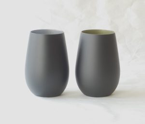 ガラス器 ドイツ製 シュトルツル タンブラー 無鉛クリスタルガラス 環境に優しいグラス マット調 ブラック シルバー ゴールド 特別感 シック お洒落 オーガニック塗装 安心 軽量 食器洗浄機 安定 復元力 大容量 環境に配慮 機能的 デザイン性高い スタイリッシュ 美濃焼 鉄瓶 陶器 漆 漆器 有田焼 金継ぎ 焼き物 食器 陶磁器 伝統工芸品 茶碗 工芸品 九谷焼 南部鉄器 陶芸 陶器市 岐阜 焼き物 磁器 瀬戸物 岐阜県 岐阜市 美殿町６−番地 小林漆陶 漆塗り器 織部焼 小林漆器 箸 金継ぎ お香 食器 茶道具 陶器 美濃焼専門店 お皿 ceramics ih pottery うつわ うつわ屋 お皿屋さん お茶 お茶碗 お箸 かまど この辺に陶器屋さんってあります とうきいち やきもの ガラス工房 ギフト　ギフトショップ マグカップ モダン焼物 レンジできる陶器 切子 南部鉄器 どこ　岐阜市南部鉄器販売店 南部鉄器購入 岐阜県器屋 土鍋 岐阜小洒落たお皿 お椀が出る店 器 塗り物 漆塗り 陶器屋さん 食器屋さん お椀 ひのき 岐阜城周辺茶道具 販売陶器 販売陶器屋さん 陶器店 漆器店 岐阜有名な器屋さん 岐阜県食器売ってるところ 岐阜駅 陶器工芸品店 徳利 売ってる店 急須販売 扇子 抹茶 掛け軸 修復 日本陶瓷 漆器 木の食器 樺細工 江戸切子 食器 漆の器 漆器 うるし 漆器店 漆塗 漆椀 火鉢 灰 美殿町商店街 美濃焼ショップ 岐阜市 湯呑み お店 付近 美濃焼き専門店 美濃焼販売 花瓶 茶器 オンライン輪島塗 なつめ 店近くのガラス屋さん 近くの陶器屋さん 酒器 ガラス 金継ぎ依頼 岐阜鉄器鉄瓶 取扱店 Japanese 陶器 修理 陶器専門店 陶器小売店 岐阜陶器屋 陶器店 陶磁器 陶磁器専門店 陶芸家 おすすめ お店 岐阜食洗機対応 漆椀 JapanesetablewareJapanesecrafts Japaneseceramics Japanesepottery Handcrafted TraditionalCrafts Japaneseculture Traditionalart Japaneseteautensils TeaCeremony Japaneselacquerware