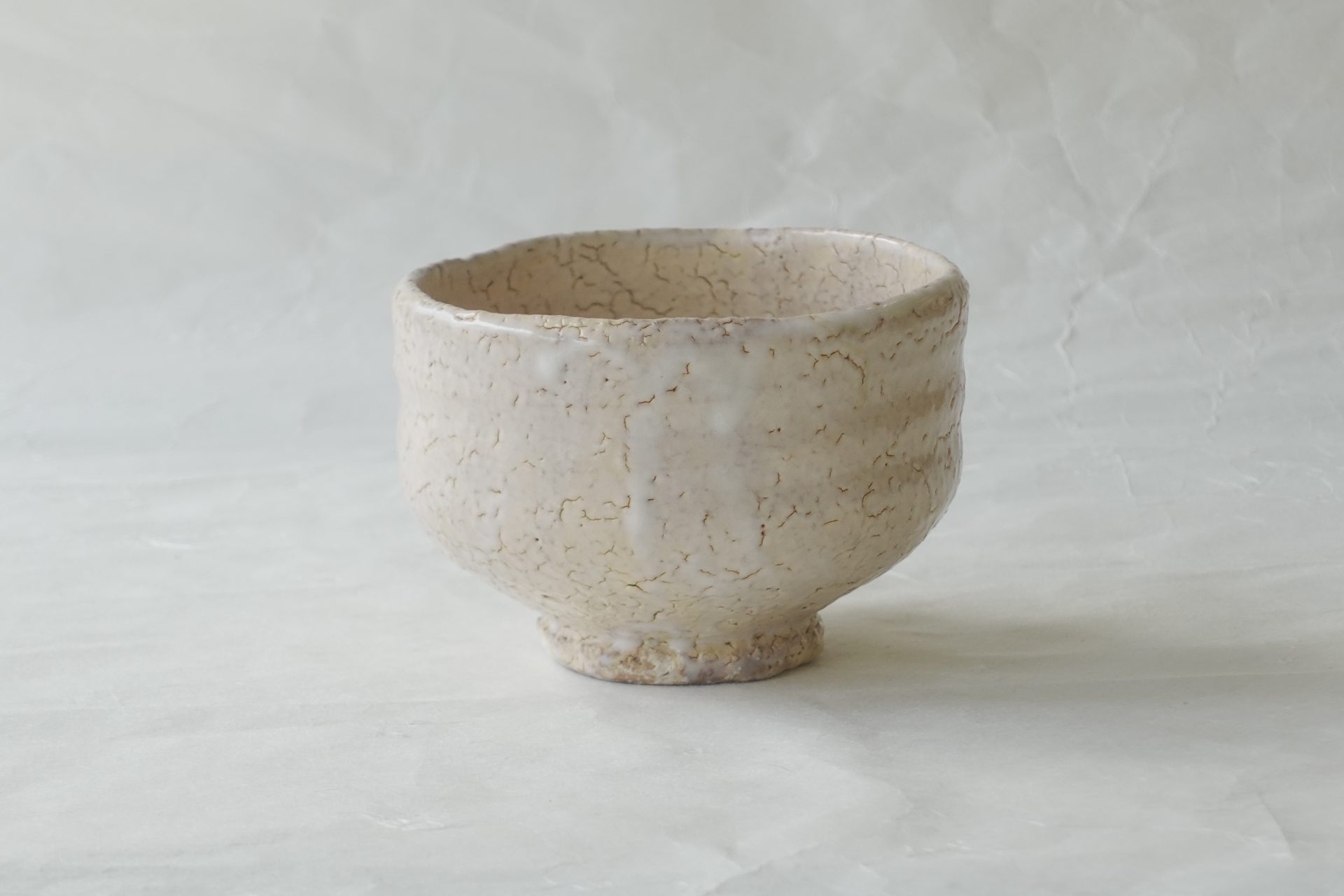 茶道 茶の湯 茶道具 萩焼 國輔窯 抹茶碗 びわ釉 趣がある かいらぎ 貫入 荒々しさ ろくろ目 たっぷり 存在感 重厚感 手に馴染む 扱いやすい 萩の七変化 美濃焼 鉄瓶 陶器 漆 漆器 有田焼 金継ぎ 焼き物 食器 陶磁器 伝統工芸品 茶碗 工芸品 九谷焼 南部鉄器 陶芸 陶器市 岐阜 焼き物 磁器 瀬戸物 岐阜県 岐阜市 美殿町６−番地 小林漆陶 漆塗り器 織部焼 小林漆器 箸 金継ぎ お香 食器 茶道具 陶器 美濃焼専門店 お皿 ceramics ih pottery うつわ うつわ屋 お皿屋さん お茶 お茶碗 お箸 かまど この辺に陶器屋さんってあります とうきいち やきもの ガラス工房 ギフト　ギフトショップ マグカップ モダン焼物 レンジできる陶器 切子 南部鉄器 どこ　岐阜市南部鉄器販売店 南部鉄器購入 岐阜県器屋 土鍋 岐阜小洒落たお皿 お椀が出る店 器 塗り物 漆塗り 陶器屋さん 食器屋さん お椀 ひのき 岐阜城周辺茶道具 販売陶器 販売陶器屋さん 陶器店 漆器店 岐阜有名な器屋さん 岐阜県食器売ってるところ 岐阜駅 陶器工芸品店 徳利 売ってる店 急須販売 扇子 抹茶 掛け軸 修復 日本陶瓷 漆器 木の食器 樺細工 江戸切子 食器 漆の器 漆器 うるし 漆器店 漆塗 漆椀 火鉢 灰 美殿町商店街 美濃焼ショップ 岐阜市 湯呑み お店 付近 美濃焼き専門店 美濃焼販売 花瓶 茶器 オンライン輪島塗 なつめ 店近くのガラス屋さん 近くの陶器屋さん 酒器 ガラス 金継ぎ依頼 岐阜鉄器鉄瓶 取扱店 Japanese 陶器 修理 陶器専門店 陶器小売店 岐阜陶器屋 陶器店 陶磁器 陶磁器専門店 陶芸家 おすすめ お店 岐阜食洗機対応 漆椀 JapanesetablewareJapanesecrafts Japaneseceramics Japanesepottery Handcrafted TraditionalCrafts Japaneseculture Traditionalart Japaneseteautensils TeaCeremony Japaneselacquerware 棗 お茶道具セット 近くの茶道具店 荒目板 茶道具の扱い方 一閑茶張り 茶道具一式 糸巻棚 裏千家入門セット 薄板 歌花筒 茶道具通販 裏千家 円座 干支扇子 オンラインショップ 茶道具オンライン 茶道稽古セット 表千家茶道具 お抹茶セット 釜 かいし 懐紙 菓子器 懐紙入れ 皆具 官休庵 黒文字 桑小卓 黒茶碗 黒柿 建水 結界 携帯用茶道具 稽古用茶道具 香合 香炉 茶通箱 初心者セット 仕覆 茶道具収納箱 敷板 杓立て すいはつ 数寄屋袋 透木釜 数茶碗 炭斗 水滴 すいはつ 茶道具専門店