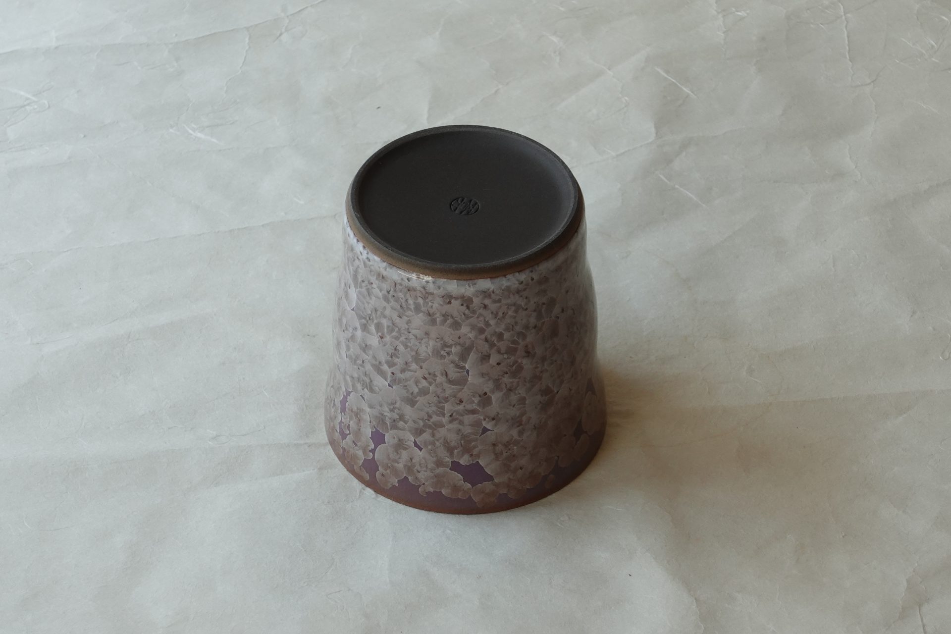 陶磁器 清水焼 結晶釉 ロックカップ 藤色 黒土 紫 シンプル 明るい 洒落た 品格ある 飲みやすい 安定感 持ちやすい 手に馴染む 奥深い 飽きが来ない 永く使える 美濃焼 鉄瓶 陶器 漆 漆器 有田焼 金継ぎ 焼き物 食器 陶磁器 伝統工芸品 茶碗 工芸品 九谷焼 南部鉄器 陶芸 陶器市 岐阜 焼き物 磁器 瀬戸物 岐阜県 岐阜市 美殿町６−番地 小林漆陶 漆塗り器 織部焼 小林漆器 箸 金継ぎ お香 食器 茶道具 陶器 美濃焼専門店 お皿 ceramics ih pottery うつわ うつわ屋 お皿屋さん お茶 お茶碗 お箸 かまど この辺に陶器屋さんってあります とうきいち やきもの ガラス工房 ギフト　ギフトショップ マグカップ モダン焼物 レンジできる陶器 切子 南部鉄器 どこ　岐阜市南部鉄器販売店 南部鉄器購入 岐阜県器屋 土鍋 岐阜小洒落たお皿 お椀が出る店 器 塗り物 漆塗り 陶器屋さん 食器屋さん お椀 ひのき 岐阜城周辺茶道具 販売陶器 販売陶器屋さん 陶器店 漆器店 岐阜有名な器屋さん 岐阜県食器売ってるところ 岐阜駅 陶器工芸品店 徳利 売ってる店 急須販売 扇子 抹茶 掛け軸 修復 日本陶瓷 漆器 木の食器 樺細工 江戸切子 食器 漆の器 漆器 うるし 漆器店 漆塗 漆椀 火鉢 灰 美殿町商店街 美濃焼ショップ 岐阜市 湯呑み お店 付近 美濃焼き専門店 美濃焼販売 花瓶 茶器 オンライン輪島塗 なつめ 店近くのガラス屋さん 近くの陶器屋さん 酒器 ガラス 金継ぎ依頼 岐阜鉄器鉄瓶 取扱店 Japanese 陶器 修理 陶器専門店 陶器小売店 岐阜陶器屋 陶器店 陶磁器 陶磁器専門店 陶芸家 おすすめ お店 岐阜食洗機対応 漆椀 JapanesetablewareJapanesecrafts Japaneseceramics Japanesepottery Handcrafted TraditionalCrafts Japaneseculture Traditionalart Japaneseteautensils TeaCeremony Japaneselacquerware インテリア 一輪挿し 入れ物 陶芸 陶芸皿 陶器いろいろ 陶器店 絵皿 絵柄 オンラインショップ 置物 おひつ オーブントースター 置物スタイリッシュ お皿 オブジェ 置物かわいい お皿陶磁器 お椀陶器 陶器欠損補修 花瓶 貫入 傘立て 陶器花 カップ 花 陶磁器 陶器金継ぎ キャニスター 器 急須 京都 金彩 九州 急須 陶芸食器 コーヒーカップ コップ 小物入れ 皿 ごはん鍋 食洗機 修理 食器 修理金継ぎ 陶器販売 瀬戸物 染付 タンブラー 耐熱陶器 茶碗 近くの陶器店 通販 土物 通販 手作り陶器 陶磁器 鍋