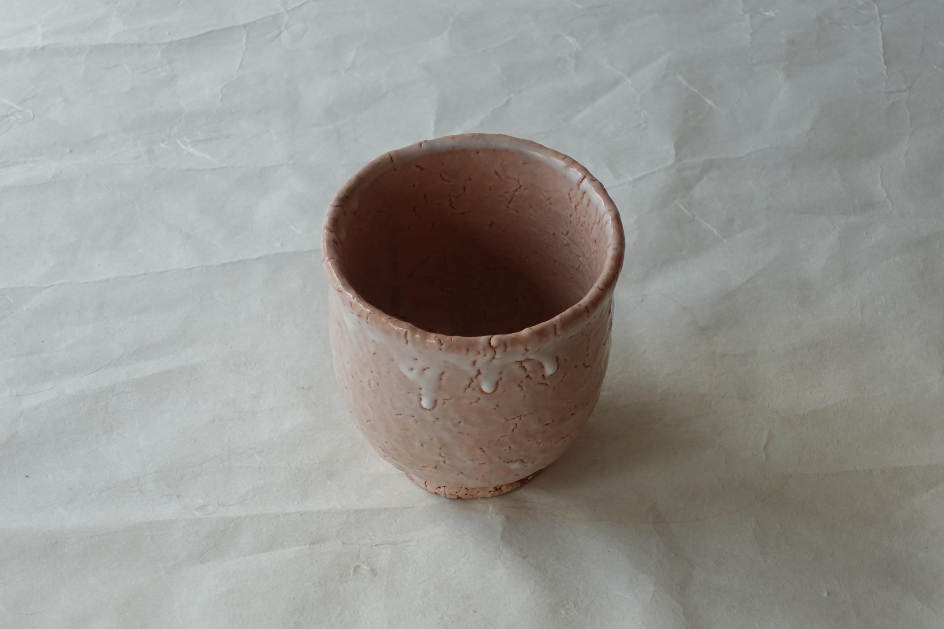 陶器 萩焼 國輔窯 湯呑 ろくろ挽き びわ釉 趣がある かいらぎ 力強い雰囲気 貫入 荒々しさ 切高台 ろくろ目 おおぶり たっぷり 存在感 軽い 重厚感 手に馴染む 扱いやすい 羽反り口 飲みやすい 萩の七変化 美濃焼 鉄瓶 陶器 漆 漆器 有田焼 金継ぎ 焼き物 食器 陶磁器 伝統工芸品 茶碗 工芸品 九谷焼 南部鉄器 陶芸 陶器市 岐阜 焼き物 磁器 瀬戸物 岐阜県 岐阜市 美殿町６−番地 小林漆陶 漆塗り器 織部焼 小林漆器 箸 金継ぎ お香 食器 茶道具 陶器 美濃焼専門店 お皿 ceramics ih pottery うつわ うつわ屋 お皿屋さん お茶 お茶碗 お箸 かまど この辺に陶器屋さんってあります とうきいち やきもの ガラス工房 ギフト　ギフトショップ マグカップ モダン焼物 レンジできる陶器 切子 南部鉄器 どこ　岐阜市南部鉄器販売店 南部鉄器購入 岐阜県器屋 土鍋 岐阜小洒落たお皿 お椀が出る店 器 塗り物 漆塗り 陶器屋さん 食器屋さん お椀 ひのき 岐阜城周辺茶道具 販売陶器 販売陶器屋さん 陶器店 漆器店 岐阜有名な器屋さん 岐阜県食器売ってるところ 岐阜駅 陶器工芸品店 徳利 売ってる店 急須販売 扇子 抹茶 掛け軸 修復 日本陶瓷 漆器 木の食器 樺細工 江戸切子 食器 漆の器 漆器 うるし 漆器店 漆塗 漆椀 火鉢 灰 美殿町商店街 美濃焼ショップ 岐阜市 湯呑み お店 付近 美濃焼き専門店 美濃焼販売 花瓶 茶器 オンライン輪島塗 なつめ 店近くのガラス屋さん 近くの陶器屋さん 酒器 ガラス 金継ぎ依頼 岐阜鉄器鉄瓶 取扱店 Japanese 陶器 修理 陶器専門店 陶器小売店 岐阜陶器屋 陶器店 陶磁器 陶磁器専門店 陶芸家 おすすめ お店 岐阜食洗機対応 漆椀 JapanesetablewareJapanesecrafts Japaneseceramics Japanesepottery Handcrafted TraditionalCrafts Japaneseculture Traditionalart Japaneseteautensils TeaCeremony Japaneselacquerware インテリア 一輪挿し 入れ物 陶芸 陶芸皿 陶器いろいろ 陶器店 絵皿 絵柄 オンラインショップ 置物 おひつ オーブントースター 置物スタイリッシュ お皿 オブジェ 置物かわいい お皿陶磁器 お椀陶器 陶器欠損補修 花瓶 貫入 傘立て 陶器花 カップ 花 陶磁器 陶器金継ぎ キャニスター 器 急須 京都 金彩 九州 急須 陶芸食器 コーヒーカップ コップ 小物入れ 皿 ごはん鍋 食洗機 修理 食器 修理金継ぎ 陶器販売 瀬戸物 染付 タンブラー 耐熱陶器 茶碗 近くの陶器店 通販 土物 通販 手作り陶器 陶磁器 鍋