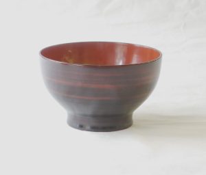 漆器 山中塗 木製 汁椀 栃の木 くりぬき うるし塗り 大ぶりなお椀 曙 刷毛目 シンプル 小丼ぶり 雑煮 けんちん汁 具沢山の汁物 多用途 使いやすい 洗いやすい 軽い 扱いやすい 椀 安定 木の温かみ 落ち着いたデザイン 素朴 素材のよさ 永く使える 逸品 美濃焼 鉄瓶 陶器 漆 漆器 有田焼 金継ぎ 焼き物 食器 陶磁器 伝統工芸品 茶碗 工芸品 九谷焼 南部鉄器 陶芸 陶器市 岐阜 焼き物 磁器 瀬戸物 岐阜県 岐阜市 美殿町６−番地 小林漆陶 漆塗り器 織部焼 小林漆器 箸 金継ぎ お香 食器 茶道具 陶器 美濃焼専門店 お皿 ceramics ih pottery うつわ うつわ屋 お皿屋さん お茶 お茶碗 お箸 かまど この辺に陶器屋さんってあります とうきいち やきもの ガラス工房 ギフト　ギフトショップ マグカップ モダン焼物 レンジできる陶器 切子 南部鉄器 どこ　岐阜市南部鉄器販売店 南部鉄器購入 岐阜県器屋 土鍋 岐阜小洒落たお皿 お椀が出る店 器 塗り物 漆塗り 陶器屋さん 食器屋さん お椀 ひのき 岐阜城周辺茶道具 販売陶器 販売陶器屋さん 陶器店 漆器店 岐阜有名な器屋さん 岐阜県食器売ってるところ 岐阜駅 陶器工芸品店 徳利 売ってる店 急須販売 扇子 抹茶 掛け軸 修復 日本陶瓷 漆器 木の食器 樺細工 江戸切子 食器 漆の器 漆器 うるし 漆器店 漆塗 漆椀 火鉢 灰 美殿町商店街 美濃焼ショップ 岐阜市 湯呑み お店 付近 美濃焼き専門店 美濃焼販売 花瓶 茶器 オンライン輪島塗 なつめ 店近くのガラス屋さん 近くの陶器屋さん 酒器 ガラス 金継ぎ依頼 岐阜鉄器鉄瓶 取扱店 Japanese 陶器 修理 陶器専門店 陶器小売店 岐阜陶器屋 陶器店 陶磁器 陶磁器専門店 陶芸家 おすすめ お店 岐阜食洗機対応 漆椀 JapanesetablewareJapanesecrafts Japaneseceramics Japanesepottery Handcrafted TraditionalCrafts Japaneseculture Traditionalart Japaneseteautensils TeaCeremony Japaneselacquerware 漆器 漆器の手入れ 漆器の洗い方 木曽漆器 山中漆器 越前漆器 小田原漆器 会津漆器 紀州漆器 アクセサリーケース 食洗機漆器 漆器アート インテリア 石川県漆器 漆器うどん鉢 漆 漆漆器 ウレタン漆器 うなぎ重箱 絵柄 絵付けデザイン 越前漆器オンライン 越前漆器の魅力 お椀 盆 オンラインショップ お弁当箱 大皿 おしゃれ お膳 お箸 菓子器 カップ 香川漆器 菓子皿 漆器小物入れ 高級 コップ 小箱 小皿 讃岐漆器 漆器食洗機 漆器修理 汁椀 酒器 食器 汁椀 食籠 スプーン 漆器専門店 そば椀 茶筒 茶器 近くの漆器店 近くの漆器販売店 茶托漆器 漆器通販