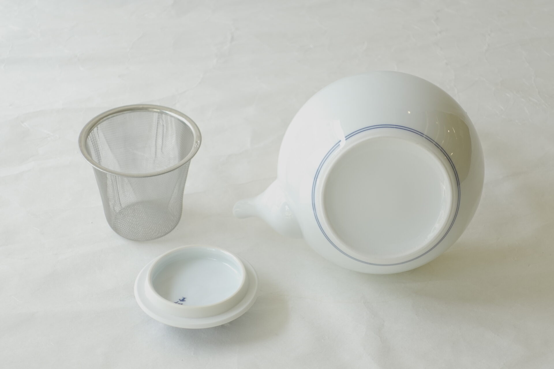 陶磁器 波佐見焼 白磁 土瓶 シンプル 青海波 末広がり 伝統的 吉祥デザイン 富士山 桜 洒落ている 端正 液だれしにくい口作り 機能的 デザイン性 実用性 濃焼 鉄瓶 陶器 漆 漆器 有田焼 金継ぎ 焼き物 食器 陶磁器 伝統工芸品 茶碗 工芸品 九谷焼 南部鉄器 陶芸 陶器市 岐阜 焼き物 磁器 瀬戸物 岐阜県 岐阜市 美殿町６−番地 小林漆陶 漆塗り器 織部焼 小林漆器 箸 金継ぎ お香 食器 茶道具 陶器 美濃焼専門店 お皿 ceramics ih pottery うつわ うつわ屋 お皿屋さん お茶 お茶碗 お箸 かまど この辺に陶器屋さんってあります とうきいち やきもの ガラス工房 ギフト　ギフトショップ マグカップ モダン焼物 レンジできる陶器 切子 南部鉄器 どこ　岐阜市南部鉄器販売店 南部鉄器購入 岐阜県器屋 土鍋 岐阜小洒落たお皿 お椀が出る店 器 塗り物 漆塗り 陶器屋さん 食器屋さん お椀 ひのき 岐阜城周辺茶道具 販売陶器 販売陶器屋さん 陶器店 漆器店 岐阜有名な器屋さん 岐阜県食器売ってるところ 岐阜駅 陶器工芸品店 徳利 売ってる店 急須販売 扇子 抹茶 掛け軸 修復 日本陶瓷 漆器 木の食器 樺細工 江戸切子 食器 漆の器 漆器 うるし 漆器店 漆塗 漆椀 火鉢 灰 美殿町商店街 美濃焼ショップ 岐阜市 湯呑み お店 付近 美濃焼き専門店 美濃焼販売 花瓶 茶器 オンライン輪島塗 なつめ 店近くのガラス屋さん 近くの陶器屋さん 酒器 ガラス 金継ぎ依頼 岐阜鉄器鉄瓶 取扱店 Japanese 陶器 修理 陶器専門店 陶器小売店 岐阜陶器屋 陶器店 陶磁器 陶磁器専門店 陶芸家 おすすめ お店 岐阜食洗機対応 漆椀 JapanesetablewareJapanesecrafts Japaneseceramics Japanesepottery Handcrafted TraditionalCrafts Japaneseculture Traditionalart Japaneseteautensils TeaCeremony Japaneselacquerware インテリア 一輪挿し 入れ物 陶芸 陶芸皿 陶器いろいろ 陶器店 絵皿 絵柄 オンラインショップ 置物 おひつ オーブントースター 置物スタイリッシュ お皿 オブジェ 置物かわいい お皿陶磁器 お椀陶器 陶器欠損補修 花瓶 貫入 傘立て 陶器花 カップ 花 陶磁器 陶器金継ぎ キャニスター 器 急須 京都 金彩 九州 急須 陶芸食器 コーヒーカップ コップ 小物入れ 皿 ごはん鍋 食洗機 修理 食器 修理金継ぎ 陶器販売 瀬戸物 染付 タンブラー 耐熱陶器 茶碗 近くの陶器店 通販 土物 通販 手作り陶器 陶磁器 鍋