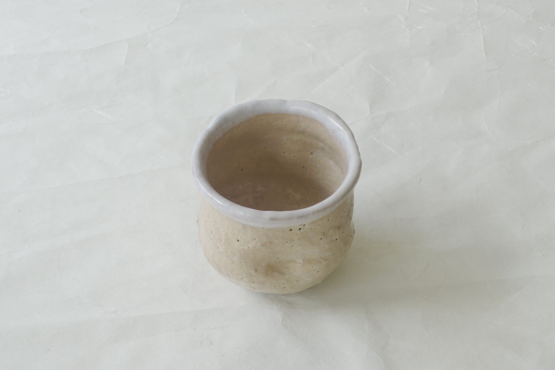 陶器 萩焼 河野聡 手づくり 湯呑ろくろ挽き ろくろ目 荒々しさ えくぼ 持ちやすい 口作り 羽反り型 口当たりが良い 飲みやすい 萩の七変化 趣がある 味わい深い器 美濃焼 鉄瓶 陶器 漆 漆器 有田焼 金継ぎ 焼き物 食器 陶磁器 伝統工芸品 茶碗 工芸品 九谷焼 南部鉄器 陶芸 陶器市 岐阜 焼き物 磁器 瀬戸物 岐阜県 岐阜市 美殿町６−番地 小林漆陶 漆塗り器 織部焼 小林漆器 箸 金継ぎ お香 食器 茶道具 陶器 美濃焼専門店 お皿 ceramics ih pottery うつわ うつわ屋 お皿屋さん お茶 お茶碗 お箸 かまど この辺に陶器屋さんってあります とうきいち やきもの ガラス工房 ギフト　ギフトショップ マグカップ モダン焼物 レンジできる陶器 切子 南部鉄器 どこ　岐阜市南部鉄器販売店 南部鉄器購入 岐阜県器屋 土鍋 岐阜小洒落たお皿 お椀が出る店 器 塗り物 漆塗り 陶器屋さん 食器屋さん お椀 ひのき 岐阜城周辺茶道具 販売陶器 販売陶器屋さん 陶器店 漆器店 岐阜有名な器屋さん 岐阜県食器売ってるところ 岐阜駅 陶器工芸品店 徳利 売ってる店 急須販売 扇子 抹茶 掛け軸 修復 日本陶瓷 漆器 木の食器 樺細工 江戸切子 食器 漆の器 漆器 うるし 漆器店 漆塗 漆椀 火鉢 灰 美殿町商店街 美濃焼ショップ 岐阜市 湯呑み お店 付近 美濃焼き専門店 美濃焼販売 花瓶 茶器 オンライン輪島塗 なつめ 店近くのガラス屋さん 近くの陶器屋さん 酒器 ガラス 金継ぎ依頼 岐阜鉄器鉄瓶 取扱店 Japanese 陶器 修理 陶器専門店 陶器小売店 岐阜陶器屋 陶器店 陶磁器 陶磁器専門店 陶芸家 おすすめ お店 岐阜食洗機対応 漆椀 JapanesetablewareJapanesecrafts Japaneseceramics Japanesepottery Handcrafted TraditionalCrafts Japaneseculture Traditionalart Japaneseteautensils TeaCeremony Japaneselacquerware インテリア 一輪挿し 入れ物 陶芸 陶芸皿 陶器いろいろ 陶器店 絵皿 絵柄 オンラインショップ 置物 おひつ オーブントースター 置物スタイリッシュ お皿 オブジェ 置物かわいい お皿陶磁器 お椀陶器 陶器欠損補修 花瓶 貫入 傘立て 陶器花 カップ 花 陶磁器 陶器金継ぎ キャニスター 器 急須 京都 金彩 九州 急須 陶芸食器 コーヒーカップ コップ 小物入れ 皿 ごはん鍋 食洗機 修理 食器 修理金継ぎ 陶器販売 瀬戸物 染付 タンブラー 耐熱陶器 茶碗 近くの陶器店 通販 土物 通販 手作り陶器 陶磁器 鍋