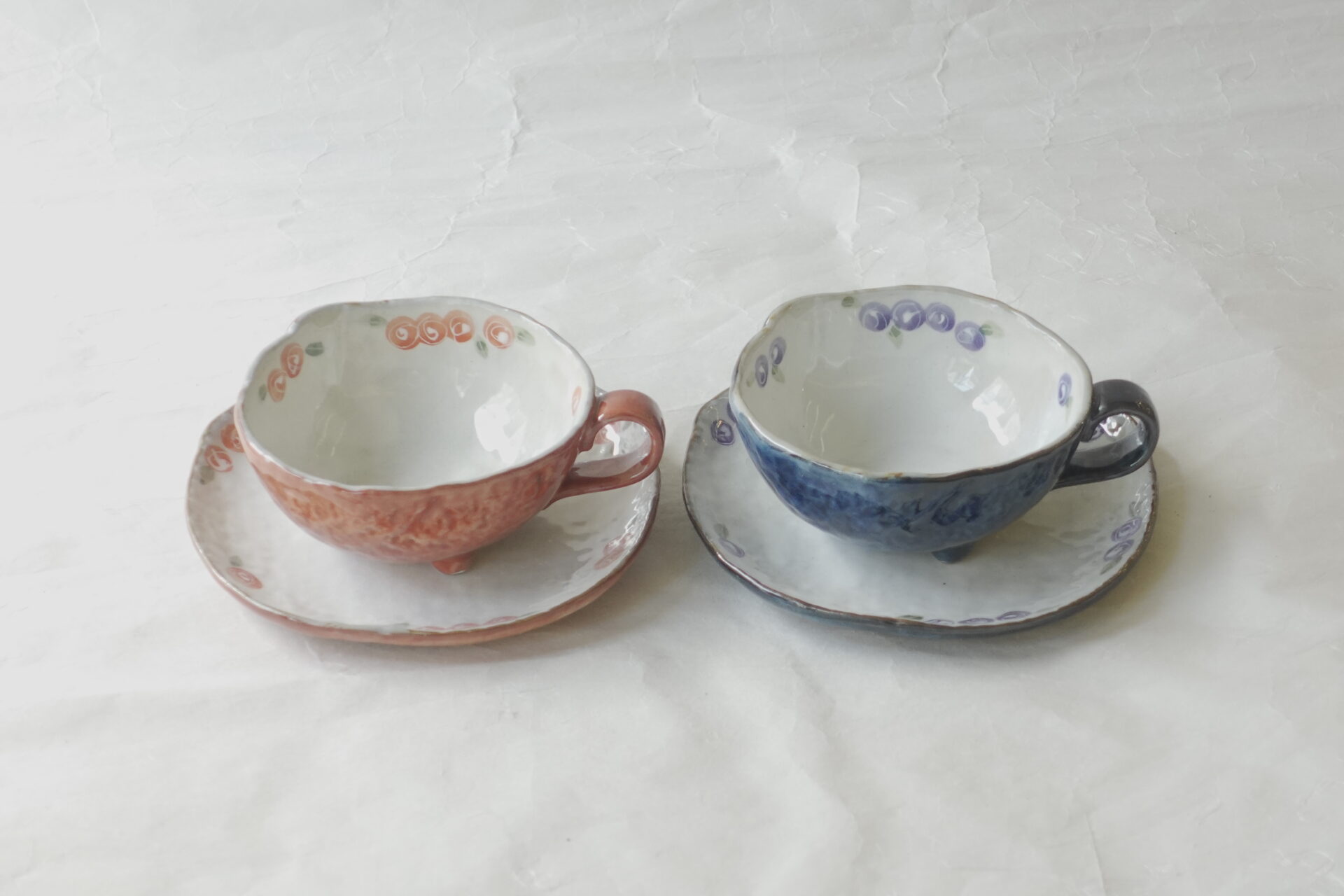 陶磁器 赤津焼 コーヒー碗皿 バラの花 手描き 紅茶 スープ 小鉢 様々な用途 変形 手づくり感 持ちやすい お洒落 ケーキ皿 銘々皿 便利 かわいらしい 美濃焼 鉄瓶 陶器 漆 漆器 有田焼 金継ぎ 焼き物 食器 陶磁器 伝統工芸品 茶碗 工芸品 九谷焼 南部鉄器 陶芸 陶器市 岐阜 焼き物 磁器 瀬戸物 岐阜県 岐阜市 美殿町６−番地 小林漆陶 漆塗り器 織部焼 小林漆器 箸 金継ぎ お香 食器 茶道具 陶器 美濃焼専門店 お皿 ceramics ih pottery うつわ うつわ屋 お皿屋さん お茶 お茶碗 お箸 かまど この辺に陶器屋さんってあります とうきいち やきもの ガラス工房 ギフト　ギフトショップ マグカップ モダン焼物 レンジできる陶器 切子 南部鉄器 どこ　岐阜市南部鉄器販売店 南部鉄器購入 岐阜県器屋 土鍋 岐阜小洒落たお皿 お椀が出る店 器 塗り物 漆塗り 陶器屋さん 食器屋さん お椀 ひのき 岐阜城周辺茶道具 販売陶器 販売陶器屋さん 陶器店 漆器店 岐阜有名な器屋さん 岐阜県食器売ってるところ 岐阜駅 陶器工芸品店 徳利 売ってる店 急須販売 扇子 抹茶 掛け軸 修復 日本陶瓷 漆器 木の食器 樺細工 江戸切子 食器 漆の器 漆器 うるし 漆器店 漆塗 漆椀 火鉢 灰 美殿町商店街 美濃焼ショップ 岐阜市 湯呑み お店 付近 美濃焼き専門店 美濃焼販売 花瓶 茶器 オンライン輪島塗 なつめ 店近くのガラス屋さん 近くの陶器屋さん 酒器 ガラス 金継ぎ依頼 岐阜鉄器鉄瓶 取扱店 Japanese 陶器 修理 陶器専門店 陶器小売店 岐阜陶器屋 陶器店 陶磁器 陶磁器専門店 陶芸家 おすすめ お店 岐阜食洗機対応 漆椀 JapanesetablewareJapanesecrafts Japaneseceramics Japanesepottery Handcrafted TraditionalCrafts Japaneseculture Traditionalart Japaneseteautensils TeaCeremony Japaneselacquerware インテリア 一輪挿し 入れ物 陶芸 陶芸皿 陶器いろいろ 陶器店 絵皿 絵柄 オンラインショップ 置物 おひつ オーブントースター 置物スタイリッシュ お皿 オブジェ 置物かわいい お皿陶磁器 お椀陶器 陶器欠損補修 花瓶 貫入 傘立て 陶器花 カップ 花 陶磁器 陶器金継ぎ キャニスター 器 急須 京都 金彩 九州 急須 陶芸食器 コーヒーカップ コップ 小物入れ 皿 ごはん鍋 食洗機 修理 食器 修理金継ぎ 陶器販売 瀬戸物 染付 タンブラー 耐熱陶器 茶碗 近くの陶器店 通販 土物 通販 手作り陶器 陶磁器 鍋