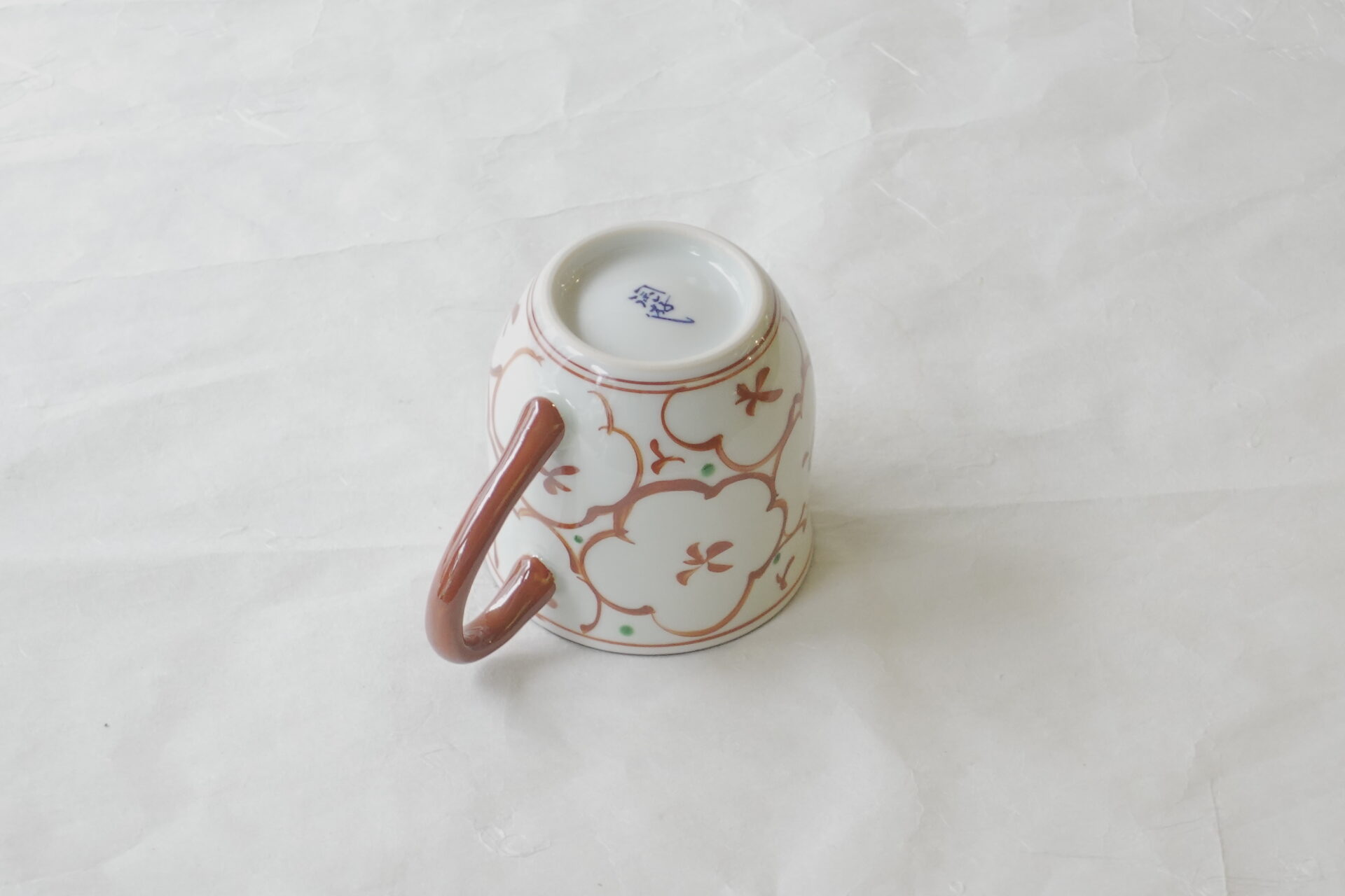 陶磁器 清水焼 陶遊 手づくり マグカップ 白磁 花 手描き 赤絵 染付 手間 高い技術 さわやか お洒落 軽い 扱いやすい 洗いやすい 羽反り口 口当たりが良い 飲みやすい 安定性 耐久性 デザイン性 実用性 美濃焼 鉄瓶 陶器 漆 漆器 有田焼 金継ぎ 焼き物 食器 陶磁器 伝統工芸品 茶碗 工芸品 九谷焼 南部鉄器 陶芸 陶器市 岐阜 焼き物 磁器 瀬戸物 岐阜県 岐阜市 美殿町６−番地 小林漆陶 漆塗り器 織部焼 小林漆器 箸 金継ぎ お香 食器 茶道具 陶器 美濃焼専門店 お皿 ceramics ih pottery うつわ うつわ屋 お皿屋さん お茶 お茶碗 お箸 かまど この辺に陶器屋さんってあります とうきいち やきもの ガラス工房 ギフト　ギフトショップ マグカップ モダン焼物 レンジできる陶器 切子 南部鉄器 どこ　岐阜市南部鉄器販売店 南部鉄器購入 岐阜県器屋 土鍋 岐阜小洒落たお皿 お椀が出る店 器 塗り物 漆塗り 陶器屋さん 食器屋さん お椀 ひのき 岐阜城周辺茶道具 販売陶器 販売陶器屋さん 陶器店 漆器店 岐阜有名な器屋さん 岐阜県食器売ってるところ 岐阜駅 陶器工芸品店 徳利 売ってる店 急須販売 扇子 抹茶 掛け軸 修復 日本陶瓷 漆器 木の食器 樺細工 江戸切子 食器 漆の器 漆器 うるし 漆器店 漆塗 漆椀 火鉢 灰 美殿町商店街 美濃焼ショップ 岐阜市 湯呑み お店 付近 美濃焼き専門店 美濃焼販売 花瓶 茶器 オンライン輪島塗 なつめ 店近くのガラス屋さん 近くの陶器屋さん 酒器 ガラス 金継ぎ依頼 岐阜鉄器鉄瓶 取扱店 Japanese 陶器 修理 陶器専門店 陶器小売店 岐阜陶器屋 陶器店 陶磁器 陶磁器専門店 陶芸家 おすすめ お店 岐阜食洗機対応 漆椀 JapanesetablewareJapanesecrafts Japaneseceramics Japanesepottery Handcrafted TraditionalCrafts Japaneseculture Traditionalart Japaneseteautensils TeaCeremony Japaneselacquerware インテリア 一輪挿し 入れ物 陶芸 陶芸皿 陶器いろいろ 陶器店 絵皿 絵柄 オンラインショップ 置物 おひつ オーブントースター 置物スタイリッシュ お皿 オブジェ 置物かわいい お皿陶磁器 お椀陶器 陶器欠損補修 花瓶 貫入 傘立て 陶器花 カップ 花 陶磁器 陶器金継ぎ キャニスター 器 急須 京都 金彩 九州 急須 陶芸食器 コーヒーカップ コップ 小物入れ 皿 ごはん鍋 食洗機 修理 食器 修理金継ぎ 陶器販売 瀬戸物 染付 タンブラー 耐熱陶器 茶碗 近くの陶器店 通販 土物 通販 手作り陶器 陶磁器 鍋
