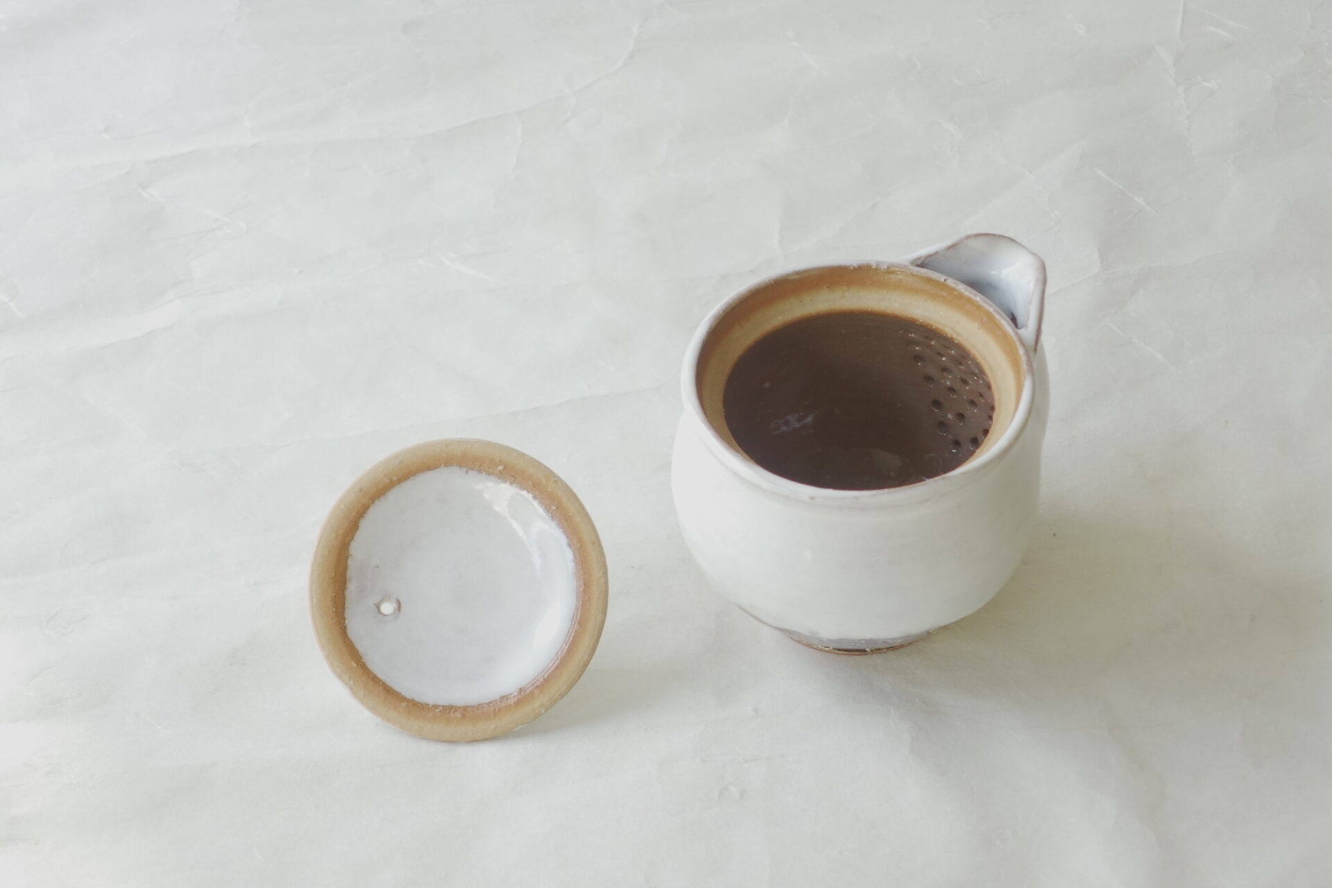 陶器 萩焼 宝瓶 ほうびん 急須 煎茶道 ろくろ挽き 白釉 力強い 洗いやすい 使いやすい 高い技術 シンプル 永く使える 逸品 美濃焼 鉄瓶 陶器 漆 漆器 有田焼 金継ぎ 焼き物 食器 陶磁器 伝統工芸品 茶碗 工芸品 九谷焼 南部鉄器 陶芸 陶器市 岐阜 焼き物 磁器 瀬戸物 岐阜県 岐阜市 美殿町６−番地 小林漆陶 漆塗り器 織部焼 小林漆器 箸 金継ぎ お香 食器 茶道具 陶器 美濃焼専門店 お皿 ceramics ih pottery うつわ うつわ屋 お皿屋さん お茶 お茶碗 お箸 かまど この辺に陶器屋さんってあります とうきいち やきもの ガラス工房 ギフト　ギフトショップ マグカップ モダン焼物 レンジできる陶器 切子 南部鉄器 どこ　岐阜市南部鉄器販売店 南部鉄器購入 岐阜県器屋 土鍋 岐阜小洒落たお皿 お椀が出る店 器 塗り物 漆塗り 陶器屋さん 食器屋さん お椀 ひのき 岐阜城周辺茶道具 販売陶器 販売陶器屋さん 陶器店 漆器店 岐阜有名な器屋さん 岐阜県食器売ってるところ 岐阜駅 陶器工芸品店 徳利 売ってる店 急須販売 扇子 抹茶 掛け軸 修復 日本陶瓷 漆器 木の食器 樺細工 江戸切子 食器 漆の器 漆器 うるし 漆器店 漆塗 漆椀 火鉢 灰 美殿町商店街 美濃焼ショップ 岐阜市 湯呑み お店 付近 美濃焼き専門店 美濃焼販売 花瓶 茶器 オンライン輪島塗 なつめ 店近くのガラス屋さん 近くの陶器屋さん 酒器 ガラス 金継ぎ依頼 岐阜鉄器鉄瓶 取扱店 Japanese 陶器 修理 陶器専門店 陶器小売店 岐阜陶器屋 陶器店 陶磁器 陶磁器専門店 陶芸家 おすすめ お店 岐阜食洗機対応 漆椀 JapanesetablewareJapanesecrafts Japaneseceramics Japanesepottery Handcrafted TraditionalCrafts Japaneseculture Traditionalart Japaneseteautensils TeaCeremony Japaneselacquerware インテリア 一輪挿し 入れ物 陶芸 陶芸皿 陶器いろいろ 陶器店 絵皿 絵柄 オンラインショップ 置物 おひつ オーブントースター 置物スタイリッシュ お皿 オブジェ 置物かわいい お皿陶磁器 お椀陶器 陶器欠損補修 花瓶 貫入 傘立て 陶器花 カップ 花 陶磁器 陶器金継ぎ キャニスター 器 急須 京都 金彩 九州 急須 陶芸食器 コーヒーカップ コップ 小物入れ 皿 ごはん鍋 食洗機 修理 食器 修理金継ぎ 陶器販売 瀬戸物 染付 タンブラー 耐熱陶器 茶碗 近くの陶器店 通販 土物 通販 手作り陶器 陶磁器 鍋
