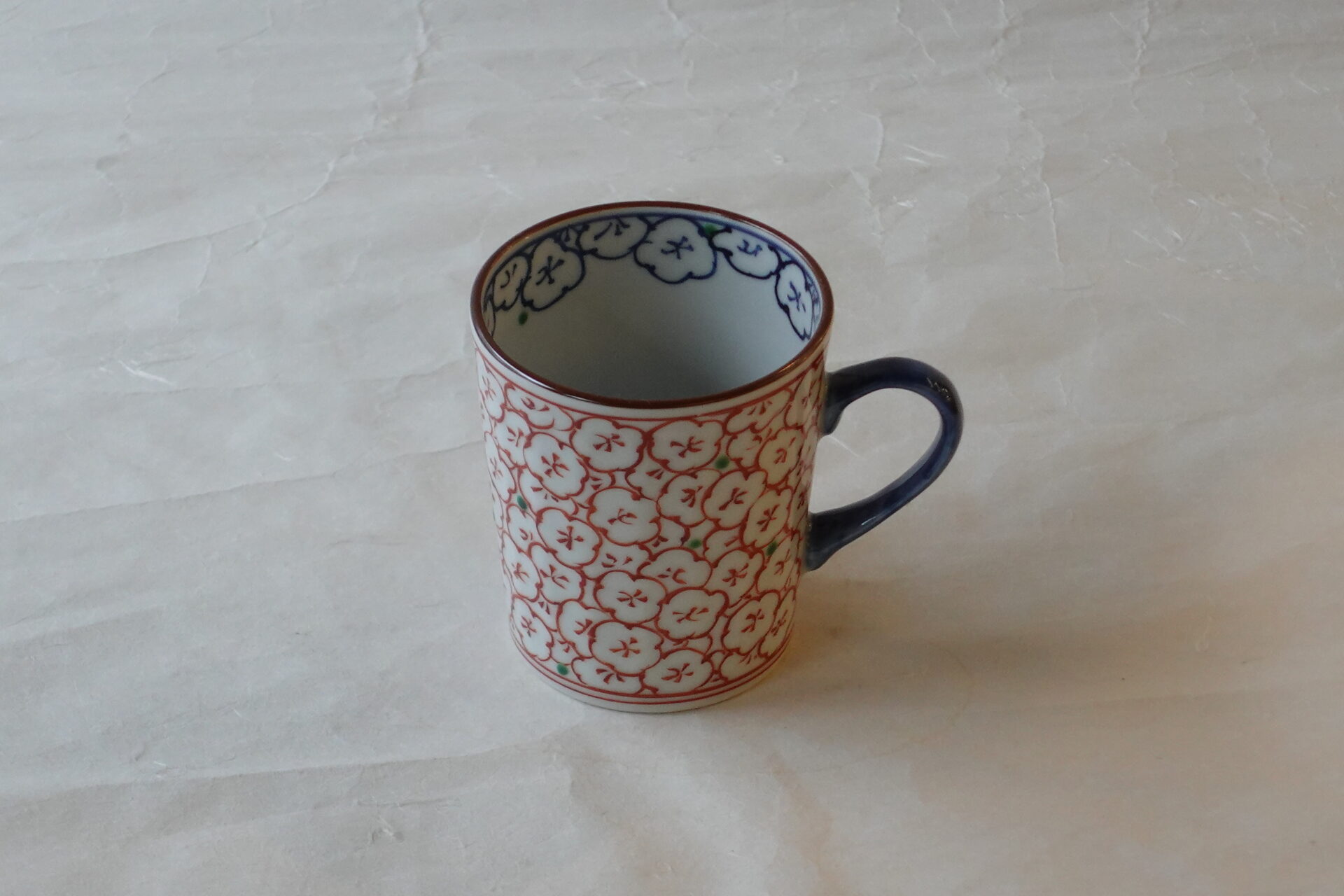 陶磁器 清水焼 陶遊 手づくり マグカップ 白磁 赤絵 花 手描き 染付 さわやか 色が映える 鮮やか お洒落 軽い 扱いやすい 飲みやすい 洗いやすい 安定性 磁器製 耐久性 デザイン性 実用性 美濃焼 鉄瓶 陶器 漆 漆器 有田焼 金継ぎ 焼き物 食器 陶磁器 伝統工芸品 茶碗 工芸品 九谷焼 南部鉄器 陶芸 陶器市 岐阜 焼き物 磁器 瀬戸物 岐阜県 岐阜市 美殿町６−番地 小林漆陶 漆塗り器 織部焼 小林漆器 箸 金継ぎ お香 食器 茶道具 陶器 美濃焼専門店 お皿 ceramics ih pottery うつわ うつわ屋 お皿屋さん お茶 お茶碗 お箸 かまど この辺に陶器屋さんってあります とうきいち やきもの ガラス工房 ギフト　ギフトショップ マグカップ モダン焼物 レンジできる陶器 切子 南部鉄器 どこ　岐阜市南部鉄器販売店 南部鉄器購入 岐阜県器屋 土鍋 岐阜小洒落たお皿 お椀が出る店 器 塗り物 漆塗り 陶器屋さん 食器屋さん お椀 ひのき 岐阜城周辺茶道具 販売陶器 販売陶器屋さん 陶器店 漆器店 岐阜有名な器屋さん 岐阜県食器売ってるところ 岐阜駅 陶器工芸品店 徳利 売ってる店 急須販売 扇子 抹茶 掛け軸 修復 日本陶瓷 漆器 木の食器 樺細工 江戸切子 食器 漆の器 漆器 うるし 漆器店 漆塗 漆椀 火鉢 灰 美殿町商店街 美濃焼ショップ 岐阜市 湯呑み お店 付近 美濃焼き専門店 美濃焼販売 花瓶 茶器 オンライン輪島塗 なつめ 店近くのガラス屋さん 近くの陶器屋さん 酒器 ガラス 金継ぎ依頼 岐阜鉄器鉄瓶 取扱店 Japanese 陶器 修理 陶器専門店 陶器小売店 岐阜陶器屋 陶器店 陶磁器 陶磁器専門店 陶芸家 おすすめ お店 岐阜食洗機対応 漆椀 Gifu JapanesetablewareJapanesecrafts Japaneseceramics Japanesepottery Handcrafted TraditionalCrafts Japaneseculture Traditionalart Japaneseteautensils TeaCeremony Japaneselacquerware インテリア 一輪挿し 入れ物 陶芸 陶芸皿 陶器いろいろ 陶器店 絵皿 絵柄 オンラインショップ 置物 おひつ オーブントースター 置物スタイリッシュ お皿 オブジェ 置物かわいい お皿陶磁器 お椀陶器 陶器欠損補修 花瓶 貫入 傘立て 陶器花 カップ 花 陶磁器 陶器金継ぎ キャニスター 器 急須 京都 金彩 九州 急須 陶芸食器 コーヒーカップ コップ 小物入れ 皿 ごはん鍋 食洗機 修理 食器 修理金継ぎ 陶器販売 瀬戸物 染付 タンブラー 耐熱陶器 茶碗 近くの陶器店 通販 土物 通販 手作り陶器 陶磁器 鍋