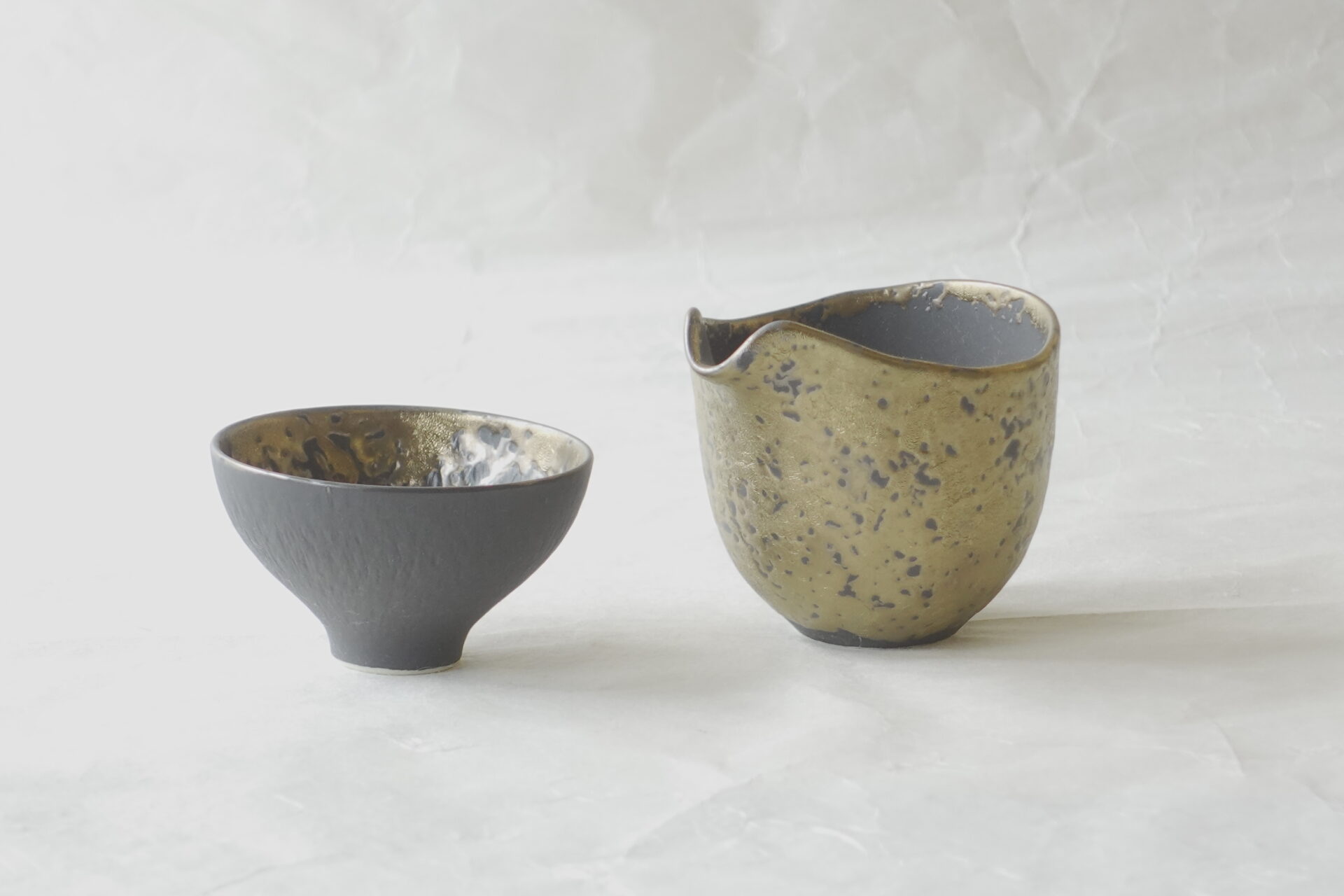 陶磁器 美濃焼 金彩 酒器 ぐい呑み 注器 セット 渋い 侘びた 味わい 高級感 豪華 荒々しさ スタイリッシュ 質感が高い シンプル お洒落 重厚感 軽い 使いやすい 飽きが来ない 高級感 美濃焼 鉄瓶 陶器 漆 漆器 有田焼 金継ぎ 焼き物 食器 陶磁器 伝統工芸品 茶碗 工芸品 九谷焼 南部鉄器 陶芸 陶器市 岐阜 焼き物 磁器 瀬戸物 岐阜県 岐阜市 美殿町６−番地 小林漆陶 漆塗り器 織部焼 小林漆器 箸 金継ぎ お香 食器 茶道具 陶器 美濃焼専門店 お皿 ceramics ih pottery うつわ うつわ屋 お皿屋さん お茶 お茶碗 お箸 かまど この辺に陶器屋さんってあります とうきいち やきもの ガラス工房 ギフト　ギフトショップ マグカップ モダン焼物 レンジできる陶器 切子 南部鉄器 どこ　岐阜市南部鉄器販売店 南部鉄器購入 岐阜県器屋 土鍋 岐阜小洒落たお皿 お椀が出る店 器 塗り物 漆塗り 陶器屋さん 食器屋さん お椀 ひのき 岐阜城周辺茶道具 販売陶器 販売陶器屋さん 陶器店 漆器店 岐阜有名な器屋さん 岐阜県食器売ってるところ 岐阜駅 陶器工芸品店 徳利 売ってる店 急須販売 扇子 抹茶 掛け軸 修復 日本陶瓷 漆器 木の食器 樺細工 江戸切子 食器 漆の器 漆器 うるし 漆器店 漆塗 漆椀 火鉢 灰 美殿町商店街 美濃焼ショップ 岐阜市 湯呑み お店 付近 美濃焼き専門店 美濃焼販売 花瓶 茶器 オンライン輪島塗 なつめ 店近くのガラス屋さん 近くの陶器屋さん 酒器 ガラス 金継ぎ依頼 岐阜鉄器鉄瓶 取扱店 Japanese 陶器 修理 陶器専門店 陶器小売店 岐阜陶器屋 陶器店 陶磁器 陶磁器専門店 陶芸家 おすすめ お店 岐阜食洗機対応 漆椀 Gifu JapanesetablewareJapanesecrafts Japaneseceramics Japanesepottery Handcrafted TraditionalCrafts Japaneseculture Traditionalart Japaneseteautensils TeaCeremony Japaneselacquerware インテリア 一輪挿し 入れ物 陶芸 陶芸皿 陶器いろいろ 陶器店 絵皿 絵柄 オンラインショップ 置物 おひつ オーブントースター 置物スタイリッシュ お皿 オブジェ 置物かわいい お皿陶磁器 お椀陶器 陶器欠損補修 花瓶 貫入 傘立て 陶器花 カップ 花 陶磁器 陶器金継ぎ キャニスター 器 急須 京都 金彩 九州 急須 陶芸食器 コーヒーカップ コップ 小物入れ 皿 ごはん鍋 食洗機 修理 食器 修理金継ぎ 陶器販売 瀬戸物 染付 タンブラー 耐熱陶器 茶碗 近くの陶器店 通販 土物 通販 手作り陶器 陶磁器 鍋