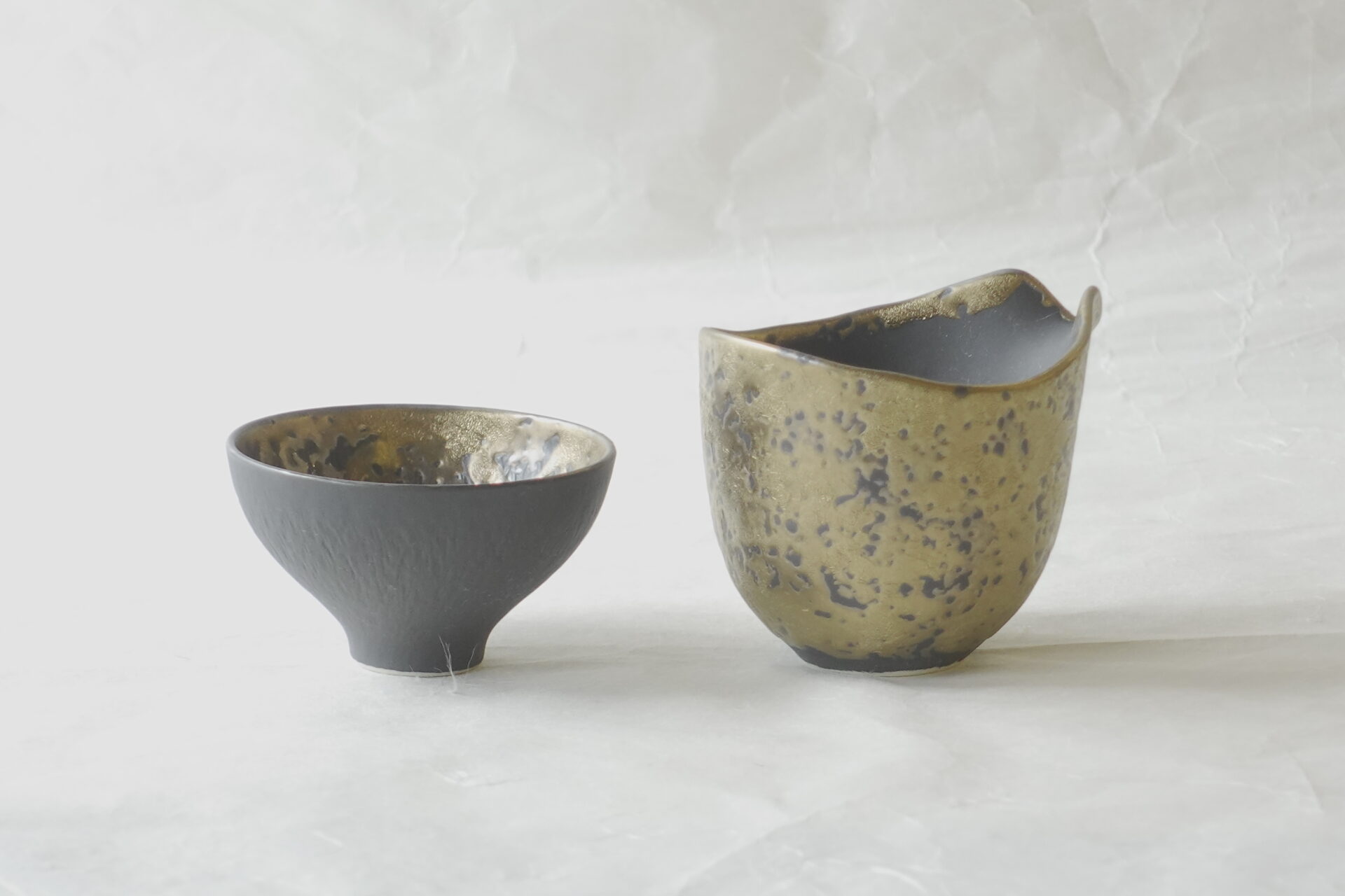 陶磁器 美濃焼 金彩 酒器 ぐい呑み 注器 セット 渋い 侘びた 味わい 高級感 豪華 荒々しさ スタイリッシュ 質感が高い シンプル お洒落 重厚感 軽い 使いやすい 飽きが来ない 高級感 美濃焼 鉄瓶 陶器 漆 漆器 有田焼 金継ぎ 焼き物 食器 陶磁器 伝統工芸品 茶碗 工芸品 九谷焼 南部鉄器 陶芸 陶器市 岐阜 焼き物 磁器 瀬戸物 岐阜県 岐阜市 美殿町６−番地 小林漆陶 漆塗り器 織部焼 小林漆器 箸 金継ぎ お香 食器 茶道具 陶器 美濃焼専門店 お皿 ceramics ih pottery うつわ うつわ屋 お皿屋さん お茶 お茶碗 お箸 かまど この辺に陶器屋さんってあります とうきいち やきもの ガラス工房 ギフト　ギフトショップ マグカップ モダン焼物 レンジできる陶器 切子 南部鉄器 どこ　岐阜市南部鉄器販売店 南部鉄器購入 岐阜県器屋 土鍋 岐阜小洒落たお皿 お椀が出る店 器 塗り物 漆塗り 陶器屋さん 食器屋さん お椀 ひのき 岐阜城周辺茶道具 販売陶器 販売陶器屋さん 陶器店 漆器店 岐阜有名な器屋さん 岐阜県食器売ってるところ 岐阜駅 陶器工芸品店 徳利 売ってる店 急須販売 扇子 抹茶 掛け軸 修復 日本陶瓷 漆器 木の食器 樺細工 江戸切子 食器 漆の器 漆器 うるし 漆器店 漆塗 漆椀 火鉢 灰 美殿町商店街 美濃焼ショップ 岐阜市 湯呑み お店 付近 美濃焼き専門店 美濃焼販売 花瓶 茶器 オンライン輪島塗 なつめ 店近くのガラス屋さん 近くの陶器屋さん 酒器 ガラス 金継ぎ依頼 岐阜鉄器鉄瓶 取扱店 Japanese 陶器 修理 陶器専門店 陶器小売店 岐阜陶器屋 陶器店 陶磁器 陶磁器専門店 陶芸家 おすすめ お店 岐阜食洗機対応 漆椀 Gifu JapanesetablewareJapanesecrafts Japaneseceramics Japanesepottery Handcrafted TraditionalCrafts Japaneseculture Traditionalart Japaneseteautensils TeaCeremony Japaneselacquerware インテリア 一輪挿し 入れ物 陶芸 陶芸皿 陶器いろいろ 陶器店 絵皿 絵柄 オンラインショップ 置物 おひつ オーブントースター 置物スタイリッシュ お皿 オブジェ 置物かわいい お皿陶磁器 お椀陶器 陶器欠損補修 花瓶 貫入 傘立て 陶器花 カップ 花 陶磁器 陶器金継ぎ キャニスター 器 急須 京都 金彩 九州 急須 陶芸食器 コーヒーカップ コップ 小物入れ 皿 ごはん鍋 食洗機 修理 食器 修理金継ぎ 陶器販売 瀬戸物 染付 タンブラー 耐熱陶器 茶碗 近くの陶器店 通販 土物 通販 手作り陶器 陶磁器 鍋