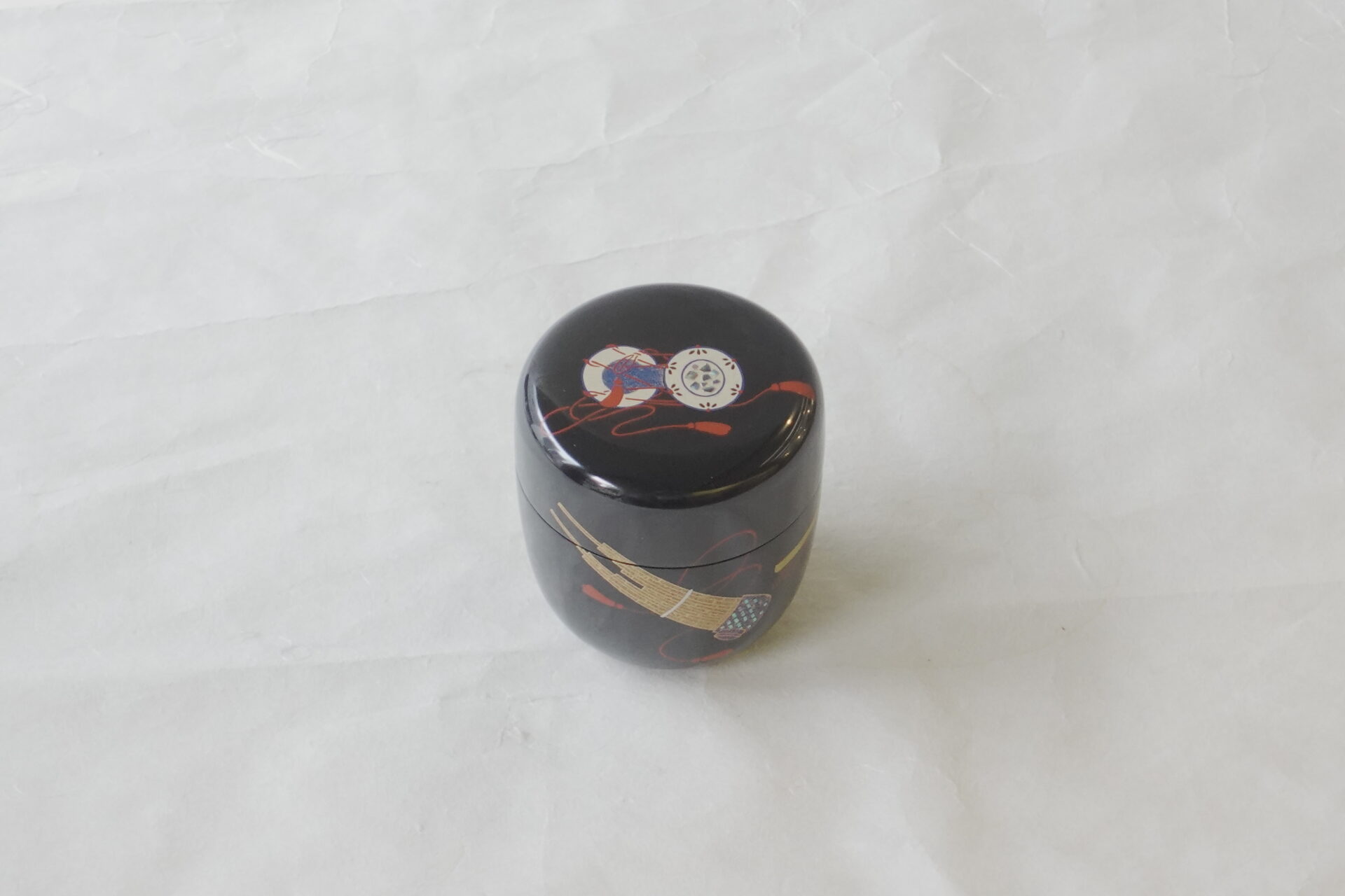 茶道 茶の湯 茶道具 輪島塗 黒川和禅 木製 中棗 茶器 鼓 つづみ 雅楽 楽器 笛 豪華 青貝 緻密 高い技術 多くの手間 祭り 神社 新年 祝賀 祝い事 美濃焼 鉄瓶 陶器 漆 漆器 有田焼 金継ぎ 焼き物 食器 陶磁器 伝統工芸品 茶碗 工芸品 九谷焼 南部鉄器 陶芸 陶器市 岐阜 焼き物 磁器 瀬戸物 岐阜県 岐阜市 美殿町６−番地 小林漆陶 漆塗り器 織部焼 小林漆器 箸 金継ぎ お香 食器 茶道具 陶器 美濃焼専門店 お皿 ceramics ih pottery うつわ うつわ屋 お皿屋さん お茶 お茶碗 お箸 かまど この辺に陶器屋さんってあります とうきいち やきもの ガラス工房 ギフト　ギフトショップ マグカップ モダン焼物 レンジできる陶器 切子 南部鉄器 どこ　岐阜市南部鉄器販売店 南部鉄器購入 岐阜県器屋 土鍋 岐阜小洒落たお皿 お椀が出る店 器 塗り物 漆塗り 陶器屋さん 食器屋さん お椀 ひのき 岐阜城周辺茶道具 販売陶器 販売陶器屋さん 陶器店 漆器店 岐阜有名な器屋さん 岐阜県食器売ってるところ 岐阜駅 陶器工芸品店 徳利 売ってる店 急須販売 扇子 抹茶 掛け軸 修復 日本陶瓷 漆器 木の食器 樺細工 江戸切子 食器 漆の器 漆器 うるし 漆器店 漆塗 漆椀 火鉢 灰 美殿町商店街 美濃焼ショップ 岐阜市 湯呑み お店 付近 美濃焼き専門店 美濃焼販売 花瓶 茶器 オンライン輪島塗 なつめ 店近くのガラス屋さん 近くの陶器屋さん 酒器 ガラス 金継ぎ依頼 岐阜鉄器鉄瓶 取扱店 Japanese 陶器 修理 陶器専門店 陶器小売店 岐阜陶器屋 陶器店 陶磁器 陶磁器専門店 陶芸家 おすすめ お店 岐阜食洗機対応 漆椀 Gifu JapanesetablewareJapanesecrafts Japaneseceramics Japanesepottery Handcrafted TraditionalCrafts Japaneseculture Traditionalart Japaneseteautensils TeaCeremony Japaneselacquerware 棗 お茶道具セット 近くの茶道具店 荒目板 茶道具の扱い方 一閑茶張り 茶道具一式 糸巻棚 裏千家入門セット 薄板 歌花筒 茶道具通販 裏千家 円座 干支扇子 オンラインショップ 茶道具オンライン 茶道稽古セット 表千家茶道具 お抹茶セット 釜 かいし 懐紙 菓子器 懐紙入れ 皆具 官休庵 黒文字 桑小卓 黒茶碗 黒柿 建水 結界 携帯用茶道具 稽古用茶道具 香合 香炉 茶通箱 初心者セット 仕覆 茶道具収納箱 敷板 杓立て すいはつ 数寄屋袋 透木釜 数茶碗 炭斗 水滴 すいはつ 茶道具専門店