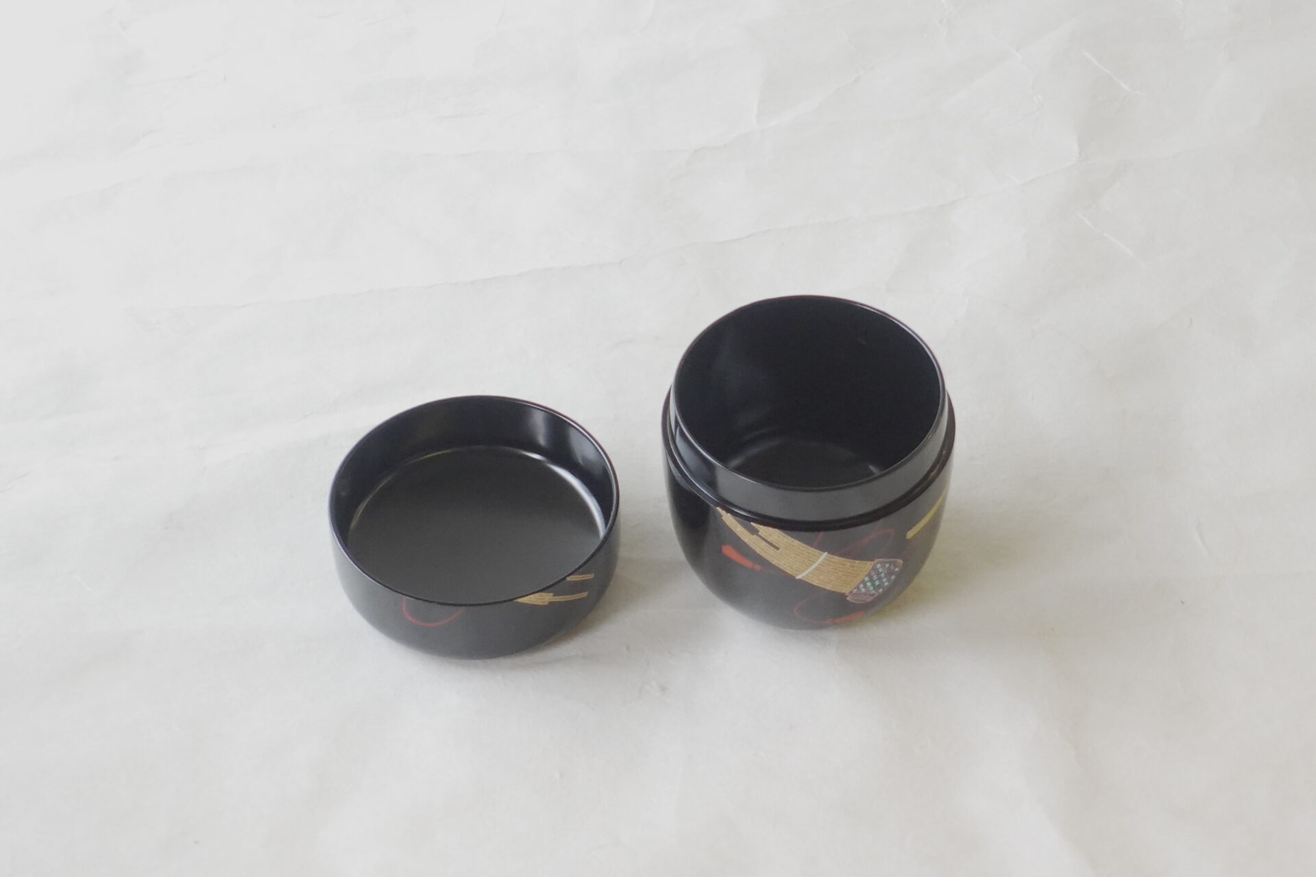 茶道 茶の湯 茶道具 輪島塗 黒川和禅 木製 中棗 茶器 鼓 つづみ 雅楽 楽器 笛 豪華 青貝 緻密 高い技術 多くの手間 祭り 神社 新年 祝賀 祝い事 美濃焼 鉄瓶 陶器 漆 漆器 有田焼 金継ぎ 焼き物 食器 陶磁器 伝統工芸品 茶碗 工芸品 九谷焼 南部鉄器 陶芸 陶器市 岐阜 焼き物 磁器 瀬戸物 岐阜県 岐阜市 美殿町６−番地 小林漆陶 漆塗り器 織部焼 小林漆器 箸 金継ぎ お香 食器 茶道具 陶器 美濃焼専門店 お皿 ceramics ih pottery うつわ うつわ屋 お皿屋さん お茶 お茶碗 お箸 かまど この辺に陶器屋さんってあります とうきいち やきもの ガラス工房 ギフト　ギフトショップ マグカップ モダン焼物 レンジできる陶器 切子 南部鉄器 どこ　岐阜市南部鉄器販売店 南部鉄器購入 岐阜県器屋 土鍋 岐阜小洒落たお皿 お椀が出る店 器 塗り物 漆塗り 陶器屋さん 食器屋さん お椀 ひのき 岐阜城周辺茶道具 販売陶器 販売陶器屋さん 陶器店 漆器店 岐阜有名な器屋さん 岐阜県食器売ってるところ 岐阜駅 陶器工芸品店 徳利 売ってる店 急須販売 扇子 抹茶 掛け軸 修復 日本陶瓷 漆器 木の食器 樺細工 江戸切子 食器 漆の器 漆器 うるし 漆器店 漆塗 漆椀 火鉢 灰 美殿町商店街 美濃焼ショップ 岐阜市 湯呑み お店 付近 美濃焼き専門店 美濃焼販売 花瓶 茶器 オンライン輪島塗 なつめ 店近くのガラス屋さん 近くの陶器屋さん 酒器 ガラス 金継ぎ依頼 岐阜鉄器鉄瓶 取扱店 Japanese 陶器 修理 陶器専門店 陶器小売店 岐阜陶器屋 陶器店 陶磁器 陶磁器専門店 陶芸家 おすすめ お店 岐阜食洗機対応 漆椀 Gifu JapanesetablewareJapanesecrafts Japaneseceramics Japanesepottery Handcrafted TraditionalCrafts Japaneseculture Traditionalart Japaneseteautensils TeaCeremony Japaneselacquerware 棗 お茶道具セット 近くの茶道具店 荒目板 茶道具の扱い方 一閑茶張り 茶道具一式 糸巻棚 裏千家入門セット 薄板 歌花筒 茶道具通販 裏千家 円座 干支扇子 オンラインショップ 茶道具オンライン 茶道稽古セット 表千家茶道具 お抹茶セット 釜 かいし 懐紙 菓子器 懐紙入れ 皆具 官休庵 黒文字 桑小卓 黒茶碗 黒柿 建水 結界 携帯用茶道具 稽古用茶道具 香合 香炉 茶通箱 初心者セット 仕覆 茶道具収納箱 敷板 杓立て すいはつ 数寄屋袋 透木釜 数茶碗 炭斗 水滴 すいはつ 茶道具専門店