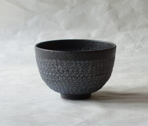 茶道 茶の湯 茶道具 清水焼 南蛮 三島 手づくり 抹茶碗 印花 さわやか 洒落た 高度な技術 大変な手間 ろくろ挽き コンパクト シンプル 飽きの来ないデザイン 永く使える 美濃焼 鉄瓶 陶器 漆 漆器 有田焼 金継ぎ 焼き物 食器 陶磁器 伝統工芸品 茶碗 工芸品 九谷焼 南部鉄器 陶芸 陶器市 岐阜 焼き物 磁器 瀬戸物 岐阜県 岐阜市 美殿町６−番地 小林漆陶 漆塗り器 織部焼 小林漆器 箸 金継ぎ お香 食器 茶道具 陶器 美濃焼専門店 お皿 ceramics ih pottery うつわ うつわ屋 お皿屋さん お茶 お茶碗 お箸 かまど この辺に陶器屋さんってあります とうきいち やきもの ガラス工房 ギフト　ギフトショップ マグカップ モダン焼物 レンジできる陶器 切子 南部鉄器 どこ　岐阜市南部鉄器販売店 南部鉄器購入 岐阜県器屋 土鍋 岐阜小洒落たお皿 お椀が出る店 器 塗り物 漆塗り 陶器屋さん 食器屋さん お椀 ひのき 岐阜城周辺茶道具 販売陶器 販売陶器屋さん 陶器店 漆器店 岐阜有名な器屋さん 岐阜県食器売ってるところ 岐阜駅 陶器工芸品店 徳利 売ってる店 急須販売 扇子 抹茶 掛け軸 修復 日本陶瓷 漆器 木の食器 樺細工 江戸切子 食器 漆の器 漆器 うるし 漆器店 漆塗 漆椀 火鉢 灰 美殿町商店街 美濃焼ショップ 岐阜市 湯呑み お店 付近 美濃焼き専門店 美濃焼販売 花瓶 茶器 オンライン輪島塗 なつめ 店近くのガラス屋さん 近くの陶器屋さん 酒器 ガラス 金継ぎ依頼 岐阜鉄器鉄瓶 取扱店 Japanese 陶器 修理 陶器専門店 陶器小売店 岐阜陶器屋 陶器店 陶磁器 陶磁器専門店 陶芸家 おすすめ お店 岐阜食洗機対応 漆椀 Gifu JapanesetablewareJapanesecrafts Japaneseceramics Japanesepottery Handcrafted TraditionalCrafts Japaneseculture Traditionalart Japaneseteautensils TeaCeremony Japaneselacquerware 棗 お茶道具セット 近くの茶道具店 荒目板 茶道具の扱い方 一閑茶張り 茶道具一式 糸巻棚 裏千家入門セット 薄板 歌花筒 茶道具通販 裏千家 円座 干支扇子 オンラインショップ 茶道具オンライン 茶道稽古セット 表千家茶道具 お抹茶セット 釜 かいし 懐紙 菓子器 懐紙入れ 皆具 官休庵 黒文字 桑小卓 黒茶碗 黒柿 建水 結界 携帯用茶道具 稽古用茶道具 香合 香炉 茶通箱 初心者セット 仕覆 茶道具収納箱 敷板 杓立て すいはつ 数寄屋袋 透木釜 数茶碗 炭斗 水滴 すいはつ 茶道具専門店