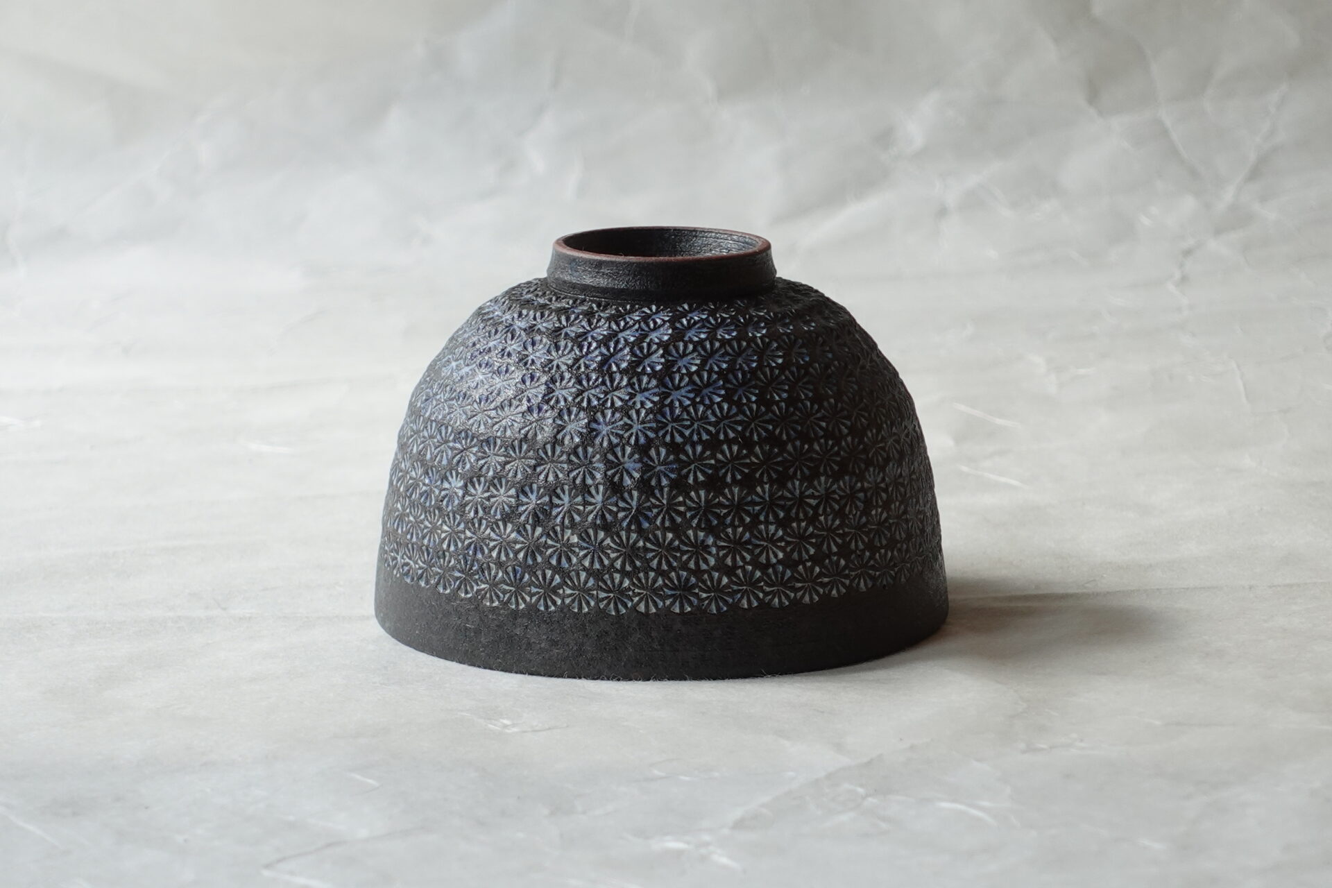 茶道 茶の湯 茶道具 清水焼 南蛮 三島 手づくり 抹茶碗 印花 さわやか 洒落た 高度な技術 大変な手間 ろくろ挽き コンパクト シンプル 飽きの来ないデザイン 永く使える 美濃焼 鉄瓶 陶器 漆 漆器 有田焼 金継ぎ 焼き物 食器 陶磁器 伝統工芸品 茶碗 工芸品 九谷焼 南部鉄器 陶芸 陶器市 岐阜 焼き物 磁器 瀬戸物 岐阜県 岐阜市 美殿町6−番地 小林漆陶 漆塗り器 織部焼 小林漆器 箸 金継ぎ お香 食器 茶道具 陶器 美濃焼専門店 お皿 ceramics ih pottery うつわ うつわ屋 お皿屋さん お茶 お茶碗 お箸 かまど この辺に陶器屋さんってあります とうきいち やきもの ガラス工房 ギフト ギフトショップ マグカップ モダン焼物 レンジできる陶器 切子 南部鉄器 どこ 岐阜市南部鉄器販売店 南部鉄器購入 岐阜県器屋 土鍋 岐阜小洒落たお皿 お椀が出る店 器 塗り物 漆塗り 陶器屋さん 食器屋さん お椀 ひのき 岐阜城周辺茶道具 販売陶器 販売陶器屋さん 陶器店 漆器店 岐阜有名な器屋さん 岐阜県食器売ってるところ 岐阜駅 陶器工芸品店 徳利 売ってる店 急須販売 扇子 抹茶 掛け軸 修復 日本陶瓷 漆器 木の食器 樺細工 江戸切子 食器 漆の器 漆器 うるし 漆器店 漆塗 漆椀 火鉢 灰 美殿町商店街 美濃焼ショップ 岐阜市 湯呑み お店 付近 美濃焼き専門店 美濃焼販売 花瓶 茶器 オンライン輪島塗 なつめ 店近くのガラス屋さん 近くの陶器屋さん 酒器 ガラス 金継ぎ依頼 岐阜鉄器鉄瓶 取扱店 Japanese 陶器 修理 陶器専門店 陶器小売店 岐阜陶器屋 陶器店 陶磁器 陶磁器専門店 陶芸家 おすすめ お店 岐阜食洗機対応 漆椀 Gifu JapanesetablewareJapanesecrafts Japaneseceramics Japanesepottery Handcrafted TraditionalCrafts Japaneseculture Traditionalart Japaneseteautensils TeaCeremony Japaneselacquerware 棗 お茶道具セット 近くの茶道具店 荒目板 茶道具の扱い方 一閑茶張り 茶道具一式 糸巻棚 裏千家入門セット 薄板 歌花筒 茶道具通販 裏千家 円座 干支扇子 オンラインショップ 茶道具オンライン 茶道稽古セット 表千家茶道具 お抹茶セット 釜 かいし 懐紙 菓子器 懐紙入れ 皆具 官休庵 黒文字 桑小卓 黒茶碗 黒柿 建水 結界 携帯用茶道具 稽古用茶道具 香合 香炉 茶通箱 初心者セット 仕覆 茶道具収納箱 敷板 杓立て すいはつ 数寄屋袋 透木釜 数茶碗 炭斗 水滴 すいはつ 茶道具専門店