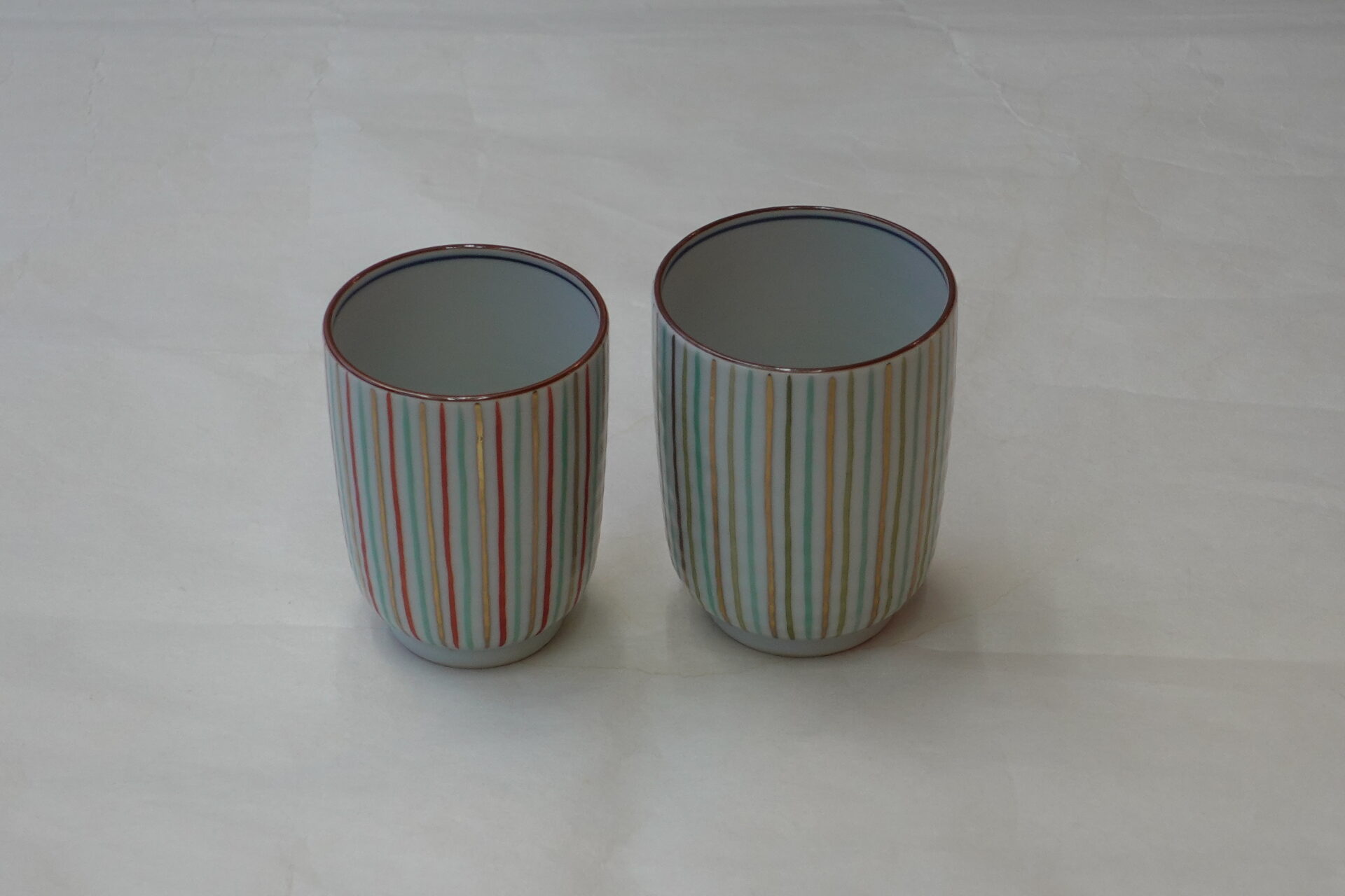 陶磁器 清水焼 手づくり 組湯呑 白磁 ろくろ成形 十草 手描き 細やか 彩豊か 優しいデザイン ろくろ目 繊細 耐久性 普段使い 実用的 シンプル 飽きが来ない 永く使える 夫婦湯呑 美濃焼 鉄瓶 陶器 漆 漆器 有田焼 金継ぎ 焼き物 食器 陶磁器 伝統工芸品 茶碗 工芸品 九谷焼 南部鉄器 陶芸 陶器市 岐阜 焼き物 磁器 瀬戸物 岐阜県 岐阜市 美殿町６−番地 小林漆陶 漆塗り器 織部焼 小林漆器 箸 金継ぎ お香 食器 茶道具 陶器 美濃焼専門店 お皿 ceramics ih pottery うつわ うつわ屋 お皿屋さん お茶 お茶碗 お箸 かまど この辺に陶器屋さんってあります とうきいち やきもの ガラス工房 ギフト　ギフトショップ マグカップ モダン焼物 レンジできる陶器 切子 南部鉄器 どこ　岐阜市南部鉄器販売店 南部鉄器購入 岐阜県器屋 土鍋 岐阜小洒落たお皿 お椀が出る店 器 塗り物 漆塗り 陶器屋さん 食器屋さん お椀 ひのき 岐阜城周辺茶道具 販売陶器 販売陶器屋さん 陶器店 漆器店 岐阜有名な器屋さん 岐阜県食器売ってるところ 岐阜駅 陶器工芸品店 徳利 売ってる店 急須販売 扇子 抹茶 掛け軸 修復 日本陶瓷 漆器 木の食器 樺細工 江戸切子 食器 漆の器 漆器 うるし 漆器店 漆塗 漆椀 火鉢 灰 美殿町商店街 美濃焼ショップ 岐阜市 湯呑み お店 付近 美濃焼き専門店 美濃焼販売 花瓶 茶器 オンライン輪島塗 なつめ 店近くのガラス屋さん 近くの陶器屋さん 酒器 ガラス 金継ぎ依頼 岐阜鉄器鉄瓶 取扱店 Japanese 陶器 修理 陶器専門店 陶器小売店 岐阜陶器屋 陶器店 陶磁器 陶磁器専門店 陶芸家 おすすめ お店 岐阜食洗機対応 漆椀 Gifu JapanesetablewareJapanesecrafts Japaneseceramics Japanesepottery Handcrafted TraditionalCrafts Japaneseculture Traditionalart Japaneseteautensils TeaCeremony Japaneselacquerware インテリア 一輪挿し 入れ物 陶芸 陶芸皿 陶器いろいろ 陶器店 絵皿 絵柄 オンラインショップ 置物 おひつ オーブントースター 置物スタイリッシュ お皿 オブジェ 置物かわいい お皿陶磁器 お椀陶器 陶器欠損補修 花瓶 貫入 傘立て 陶器花 カップ 花 陶磁器 陶器金継ぎ キャニスター 器 急須 京都 金彩 九州 急須 陶芸食器 コーヒーカップ コップ 小物入れ 皿 ごはん鍋 食洗機 修理 食器 修理金継ぎ 陶器販売 瀬戸物 染付 タンブラー 耐熱陶器 茶碗 近くの陶器店 通販 土物 通販 手作り陶器 陶磁器 鍋