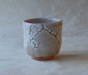 茶道 茶の湯 茶道具 萩焼 林紅陽 筒茶碗 ろくろ挽き 白萩 かいらぎ 力強い 貫入 艶やか やさしさ 萩の七変化 永く使える 逸品 美濃焼 鉄瓶 陶器 漆 漆器 有田焼 金継ぎ 焼き物 食器 陶磁器 伝統工芸品 茶碗 工芸品 九谷焼 南部鉄器 陶芸 陶器市 岐阜 焼き物 磁器 瀬戸物 岐阜県 岐阜市 美殿町６−番地 小林漆陶 漆塗り器 織部焼 小林漆器 箸 金継ぎ お香 食器 茶道具 陶器 美濃焼専門店 お皿 ceramics ih pottery うつわ うつわ屋 お皿屋さん お茶 お茶碗 お箸 かまど この辺に陶器屋さんってあります とうきいち やきもの ガラス工房 ギフト　ギフトショップ マグカップ モダン焼物 レンジできる陶器 切子 南部鉄器 どこ　岐阜市南部鉄器販売店 南部鉄器購入 岐阜県器屋 土鍋 岐阜小洒落たお皿 お椀が出る店 器 塗り物 漆塗り 陶器屋さん 食器屋さん お椀 ひのき 岐阜城周辺茶道具 販売陶器 販売陶器屋さん 陶器店 漆器店 岐阜有名な器屋さん 岐阜県食器売ってるところ 岐阜駅 陶器工芸品店 徳利 売ってる店 急須販売 扇子 抹茶 掛け軸 修復 日本陶瓷 漆器 木の食器 樺細工 江戸切子 食器 漆の器 漆器 うるし 漆器店 漆塗 漆椀 火鉢 灰 美殿町商店街 美濃焼ショップ 岐阜市 湯呑み お店 付近 美濃焼き専門店 美濃焼販売 花瓶 茶器 オンライン輪島塗 なつめ 店近くのガラス屋さん 近くの陶器屋さん 酒器 ガラス 金継ぎ依頼 岐阜鉄器鉄瓶 取扱店 Japanese 陶器 修理 陶器専門店 陶器小売店 岐阜陶器屋 陶器店 陶磁器 陶磁器専門店 陶芸家 おすすめ お店 岐阜食洗機対応 漆椀 Gifu JapanesetablewareJapanesecrafts Japaneseceramics Japanesepottery Handcrafted TraditionalCrafts Japaneseculture Traditionalart Japaneseteautensils TeaCeremony Japaneselacquerware 棗 お茶道具セット 近くの茶道具店 荒目板 茶道具の扱い方 一閑茶張り 茶道具一式 糸巻棚 裏千家入門セット 薄板 歌花筒 茶道具通販 裏千家 円座 干支扇子 オンラインショップ 茶道具オンライン 茶道稽古セット 表千家茶道具 お抹茶セット 釜 かいし 懐紙 菓子器 懐紙入れ 皆具 官休庵 黒文字 桑小卓 黒茶碗 黒柿 建水 結界 携帯用茶道具 稽古用茶道具 香合 香炉 茶通箱 初心者セット 仕覆 茶道具収納箱 敷板 杓立て すいはつ 数寄屋袋 透木釜 数茶碗 炭斗 水滴 すいはつ 茶道具専門店