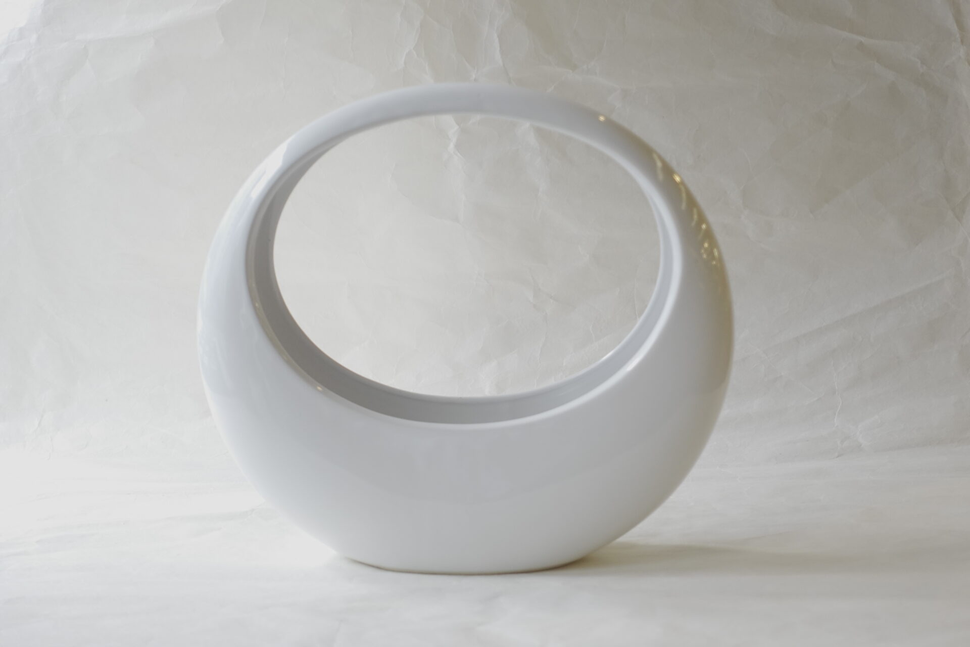 陶器 陶磁器 万古焼 円形 花器 解放感 曲線 やわらかい 白 シンプル 花を引き立てる 存在感 美濃焼 鉄瓶 陶器 漆 漆器 有田焼 金継ぎ 焼き物 食器 陶磁器 伝統工芸品 茶碗 工芸品 九谷焼 南部鉄器 陶芸 陶器市 岐阜 焼き物 磁器 瀬戸物 岐阜県 岐阜市 美殿町６−番地 小林漆陶 漆塗り器 織部焼 小林漆器 箸 金継ぎ お香 食器 茶道具 陶器 美濃焼専門店 お皿 ceramics ih pottery うつわ うつわ屋 お皿屋さん お茶 お茶碗 お箸 かまど この辺に陶器屋さんってあります とうきいち やきもの ガラス工房 ギフト　ギフトショップ マグカップ モダン焼物 レンジできる陶器 切子 南部鉄器 どこ　岐阜市南部鉄器販売店 南部鉄器購入 岐阜県器屋 土鍋 岐阜小洒落たお皿 お椀が出る店 器 塗り物 漆塗り 陶器屋さん 食器屋さん お椀 ひのき 岐阜城周辺茶道具 販売陶器 販売陶器屋さん 陶器店 漆器店 岐阜有名な器屋さん 岐阜県食器売ってるところ 岐阜駅 陶器工芸品店 徳利 売ってる店 急須販売 扇子 抹茶 掛け軸 修復 日本陶瓷 漆器 木の食器 樺細工 江戸切子 食器 漆の器 漆器 うるし 漆器店 漆塗 漆椀 火鉢 灰 美殿町商店街 美濃焼ショップ 岐阜市 湯呑み お店 付近 美濃焼き専門店 美濃焼販売 花瓶 茶器 オンライン輪島塗 なつめ 店近くのガラス屋さん 近くの陶器屋さん 酒器 ガラス 金継ぎ依頼 岐阜鉄器鉄瓶 取扱店 Japanese 陶器 修理 陶器専門店 陶器小売店 岐阜陶器屋 陶器店 陶磁器 陶磁器専門店 陶芸家 おすすめ お店 岐阜食洗機対応 漆椀 Gifu JapanesetablewareJapanesecrafts Japaneseceramics Japanesepottery Handcrafted TraditionalCrafts Japaneseculture Traditionalart Japaneseteautensils TeaCeremony Japaneselacquerware インテリア 一輪挿し 入れ物 陶芸 陶芸皿 陶器いろいろ 陶器店 絵皿 絵柄 オンラインショップ 置物 おひつ オーブントースター 置物スタイリッシュ お皿 オブジェ 置物かわいい お皿陶磁器 お椀陶器 陶器欠損補修 花瓶 貫入 傘立て 陶器花 カップ 花 陶磁器 陶器金継ぎ キャニスター 器 急須 京都 金彩 九州 急須 陶芸食器 コーヒーカップ コップ 小物入れ 皿 ごはん鍋 食洗機 修理 食器 修理金継ぎ 陶器販売 瀬戸物 染付 タンブラー 耐熱陶器 茶碗 近くの陶器店 通販 土物 通販 手作り陶器 陶磁器 鍋