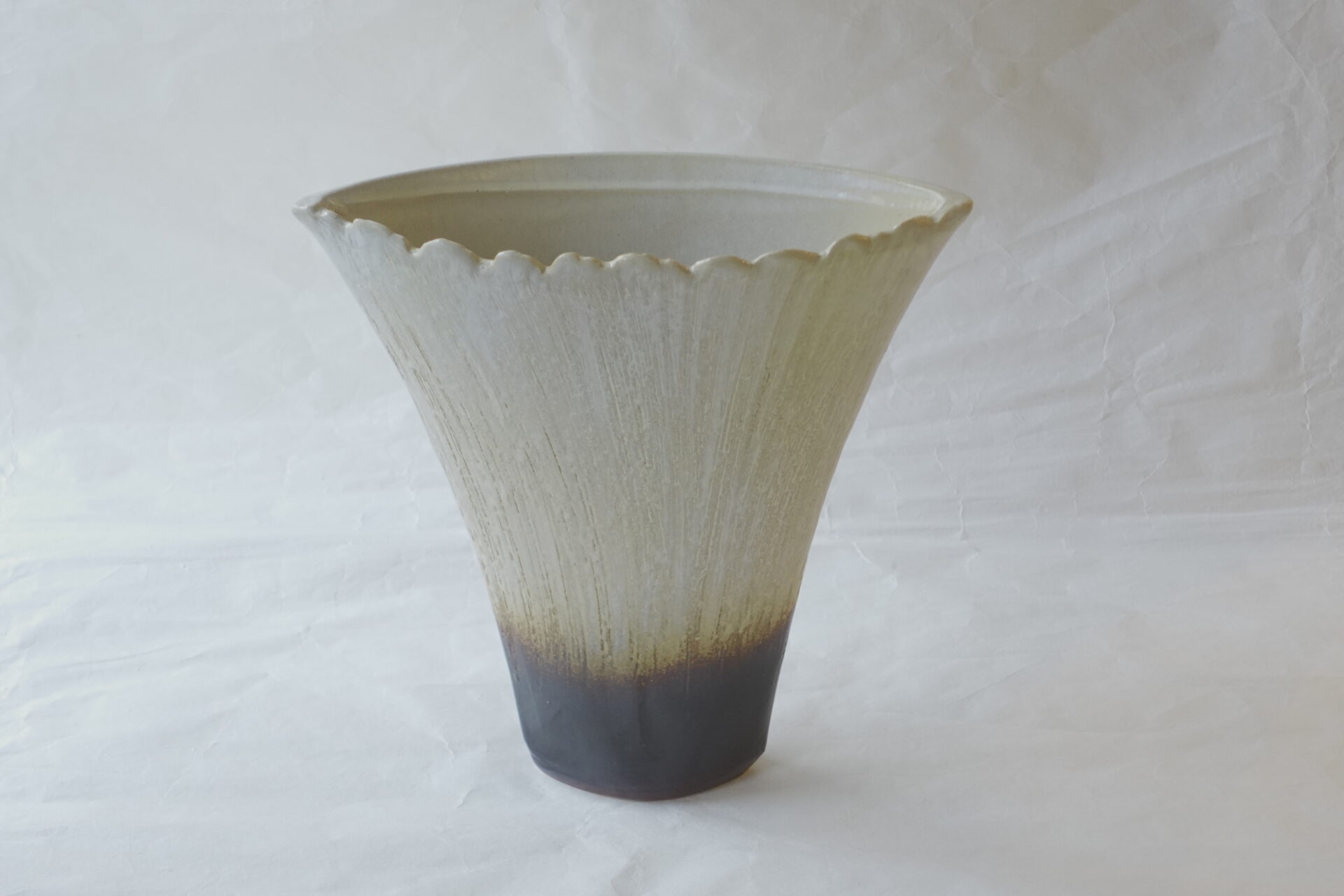 陶器 信楽焼 手づくり 花器 スタイリッシュ スマート シンプル ほとんどの花を引き立てる 見栄え お洒落 美濃焼 鉄瓶 陶器 漆 漆器 有田焼 金継ぎ 焼き物 食器 陶磁器 伝統工芸品 茶碗 工芸品 九谷焼 南部鉄器 陶芸 陶器市 岐阜 焼き物 磁器 瀬戸物 岐阜県 岐阜市 美殿町６−番地 小林漆陶 漆塗り器 織部焼 小林漆器 箸 金継ぎ お香 食器 茶道具 陶器 美濃焼専門店 お皿 ceramics ih pottery うつわ うつわ屋 お皿屋さん お茶 お茶碗 お箸 かまど この辺に陶器屋さんってあります とうきいち やきもの ガラス工房 ギフト　ギフトショップ マグカップ モダン焼物 レンジできる陶器 切子 南部鉄器 どこ　岐阜市南部鉄器販売店 南部鉄器購入 岐阜県器屋 土鍋 岐阜小洒落たお皿 お椀が出る店 器 塗り物 漆塗り 陶器屋さん 食器屋さん お椀 ひのき 岐阜城周辺茶道具 販売陶器 販売陶器屋さん 陶器店 漆器店 岐阜有名な器屋さん 岐阜県食器売ってるところ 岐阜駅 陶器工芸品店 徳利 売ってる店 急須販売 扇子 抹茶 掛け軸 修復 日本陶瓷 漆器 木の食器 樺細工 江戸切子 食器 漆の器 漆器 うるし 漆器店 漆塗 漆椀 火鉢 灰 美殿町商店街 美濃焼ショップ 岐阜市 湯呑み お店 付近 美濃焼き専門店 美濃焼販売 花瓶 茶器 オンライン輪島塗 なつめ 店近くのガラス屋さん 近くの陶器屋さん 酒器 ガラス 金継ぎ依頼 岐阜鉄器鉄瓶 取扱店 Japanese 陶器 修理 陶器専門店 陶器小売店 岐阜陶器屋 陶器店 陶磁器 陶磁器専門店 陶芸家 おすすめ お店 岐阜食洗機対応 漆椀 Gifu JapanesetablewareJapanesecrafts Japaneseceramics Japanesepottery Handcrafted TraditionalCrafts Japaneseculture Traditionalart Japaneseteautensils TeaCeremony Japaneselacquerware インテリア 一輪挿し 入れ物 陶芸 陶芸皿 陶器いろいろ 陶器店 絵皿 絵柄 オンラインショップ 置物 おひつ オーブントースター 置物スタイリッシュ お皿 オブジェ 置物かわいい お皿陶磁器 お椀陶器 陶器欠損補修 花瓶 貫入 傘立て 陶器花 カップ 花 陶磁器 陶器金継ぎ キャニスター 器 急須 京都 金彩 九州 急須 陶芸食器 コーヒーカップ コップ 小物入れ 皿 ごはん鍋 食洗機 修理 食器 修理金継ぎ 陶器販売 瀬戸物 染付 タンブラー 耐熱陶器 茶碗 近くの陶器店 通販 土物 通販 手作り陶器 陶磁器 鍋