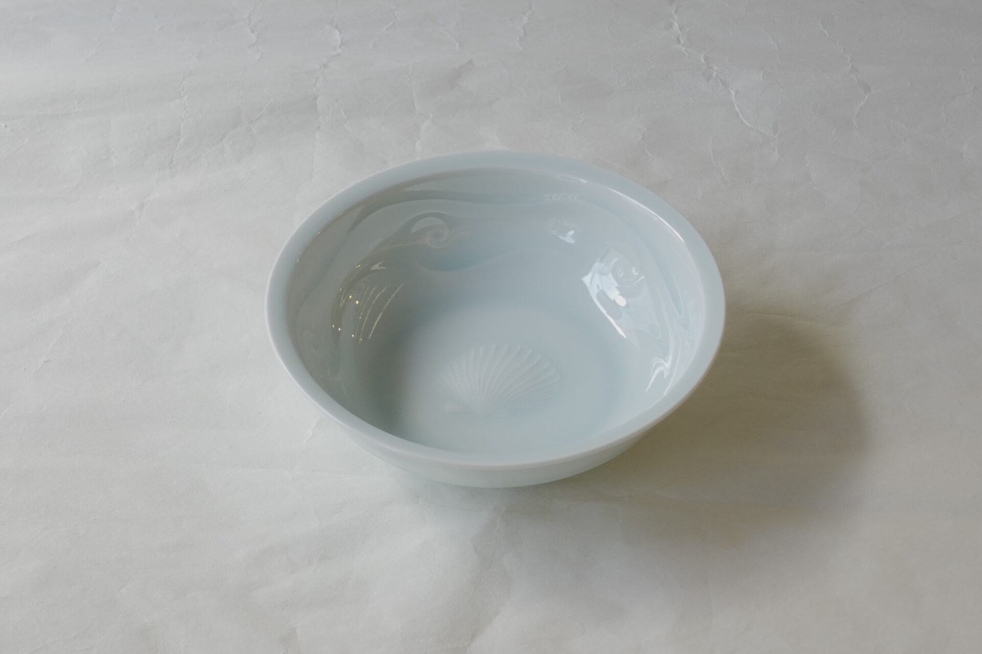 陶磁器 茶道 茶の湯 茶道具 美濃焼 青白磁 ６寸鉢 人間国宝 塚本快示 快山窯 品がある きれい 素晴らしい 有名 透明感 彫紋 美しい 気品 貝 波文様 立体的 存在感 シンプル 料理を引き立てる 重厚感 流麗 高い技術 美の極致 美濃焼 鉄瓶 陶器 漆 漆器 有田焼 金継ぎ 焼き物 食器 陶磁器 伝統工芸品 茶碗 工芸品 九谷焼 南部鉄器 陶芸 陶器市 岐阜 焼き物 磁器 瀬戸物 岐阜県 岐阜市 美殿町６−番地 小林漆陶 漆塗り器 織部焼 小林漆器 箸 金継ぎ お香 食器 茶道具 陶器 美濃焼専門店 お皿 ceramics ih pottery うつわ うつわ屋 お皿屋さん お茶 お茶碗 お箸 かまど この辺に陶器屋さんってあります とうきいち やきもの ガラス工房 ギフト　ギフトショップ マグカップ モダン焼物 レンジできる陶器 切子 南部鉄器 どこ　岐阜市南部鉄器販売店 南部鉄器購入 岐阜県器屋 土鍋 岐阜小洒落たお皿 お椀が出る店 器 塗り物 漆塗り 陶器屋さん 食器屋さん お椀 ひのき 岐阜城周辺茶道具 販売陶器 販売陶器屋さん 陶器店 漆器店 岐阜有名な器屋さん 岐阜県食器売ってるところ 岐阜駅 陶器工芸品店 徳利 売ってる店 急須販売 扇子 抹茶 掛け軸 修復 日本陶瓷 漆器 木の食器 樺細工 江戸切子 食器 漆の器 漆器 うるし 漆器店 漆塗 漆椀 火鉢 灰 美殿町商店街 美濃焼ショップ 岐阜市 湯呑み お店 付近 美濃焼き専門店 美濃焼販売 花瓶 茶器 オンライン輪島塗 なつめ 店近くのガラス屋さん 近くの陶器屋さん 酒器 ガラス 金継ぎ依頼 岐阜鉄器鉄瓶 取扱店 Japanese 陶器 修理 陶器専門店 陶器小売店 岐阜陶器屋 陶器店 陶磁器 陶磁器専門店 陶芸家 おすすめ お店 岐阜食洗機対応 漆椀 Gifu JapanesetablewareJapanesecrafts Japaneseceramics Japanesepottery Handcrafted TraditionalCrafts Japaneseculture Traditionalart Japaneseteautensils TeaCeremony Japaneselacquerware インテリア 一輪挿し 入れ物 陶芸 陶芸皿 陶器いろいろ 陶器店 絵皿 絵柄 オンラインショップ 置物 おひつ オーブントースター 置物スタイリッシュ お皿 オブジェ 置物かわいい お皿陶磁器 お椀陶器 陶器欠損補修 花瓶 貫入 傘立て 陶器花 カップ 花 陶磁器 陶器金継ぎ キャニスター 器 急須 京都 金彩 九州 急須 陶芸食器 コーヒーカップ コップ 小物入れ 皿 ごはん鍋 食洗機 修理 食器 修理金継ぎ 陶器販売 瀬戸物 染付 タンブラー 耐熱陶器 茶碗 近くの陶器店 通販 土物 通販 手作り陶器 陶磁器 鍋 棗 お茶道具セット 近くの茶道具店 荒目板 茶道具の扱い方 一閑茶張り 茶道具一式 糸巻棚 裏千家入門セット 薄板 歌花筒 茶道具通販 裏千家 円座 干支扇子 オンラインショップ 茶道具オンライン 茶道稽古セット 表千家茶道具 お抹茶セット 釜 かいし 懐紙 菓子器 懐紙入れ 皆具 官休庵 黒文字 桑小卓 黒茶碗 黒柿 建水 結界 携帯用茶道具 稽古用茶道具 香合 香炉 茶通箱 初心者セット 仕覆 茶道具収納箱 敷板 杓立て すいはつ 数寄屋袋 透木釜 数茶碗 炭斗 水滴 すいはつ 茶道具専門店