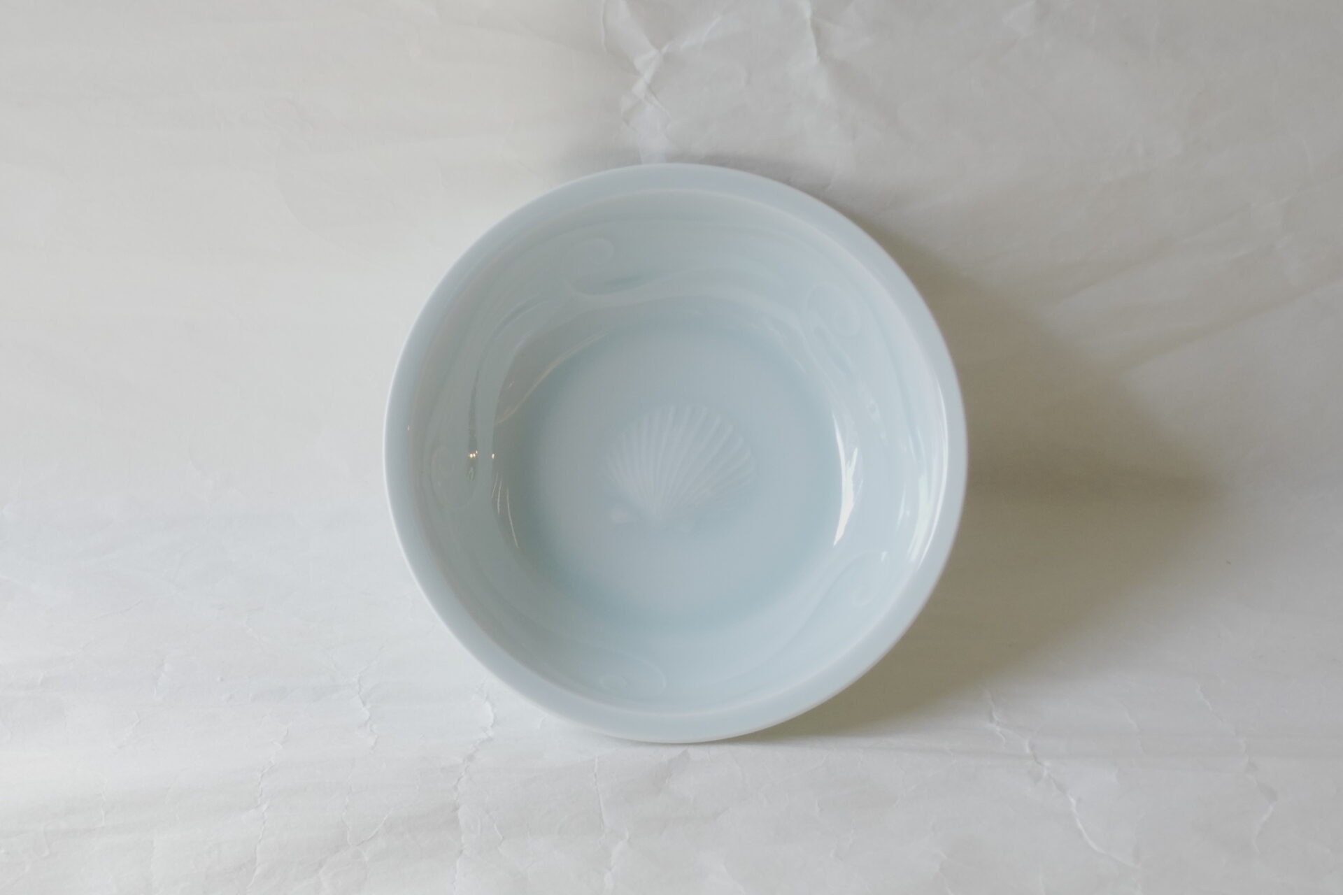 陶磁器 茶道 茶の湯 茶道具 美濃焼 青白磁 ６寸鉢 人間国宝 塚本快示 快山窯 品がある きれい 素晴らしい 有名 透明感 彫紋 美しい 気品 貝 波文様 立体的 存在感 シンプル 料理を引き立てる 重厚感 流麗 高い技術 美の極致 美濃焼 鉄瓶 陶器 漆 漆器 有田焼 金継ぎ 焼き物 食器 陶磁器 伝統工芸品 茶碗 工芸品 九谷焼 南部鉄器 陶芸 陶器市 岐阜 焼き物 磁器 瀬戸物 岐阜県 岐阜市 美殿町６−番地 小林漆陶 漆塗り器 織部焼 小林漆器 箸 金継ぎ お香 食器 茶道具 陶器 美濃焼専門店 お皿 ceramics ih pottery うつわ うつわ屋 お皿屋さん お茶 お茶碗 お箸 かまど この辺に陶器屋さんってあります とうきいち やきもの ガラス工房 ギフト　ギフトショップ マグカップ モダン焼物 レンジできる陶器 切子 南部鉄器 どこ　岐阜市南部鉄器販売店 南部鉄器購入 岐阜県器屋 土鍋 岐阜小洒落たお皿 お椀が出る店 器 塗り物 漆塗り 陶器屋さん 食器屋さん お椀 ひのき 岐阜城周辺茶道具 販売陶器 販売陶器屋さん 陶器店 漆器店 岐阜有名な器屋さん 岐阜県食器売ってるところ 岐阜駅 陶器工芸品店 徳利 売ってる店 急須販売 扇子 抹茶 掛け軸 修復 日本陶瓷 漆器 木の食器 樺細工 江戸切子 食器 漆の器 漆器 うるし 漆器店 漆塗 漆椀 火鉢 灰 美殿町商店街 美濃焼ショップ 岐阜市 湯呑み お店 付近 美濃焼き専門店 美濃焼販売 花瓶 茶器 オンライン輪島塗 なつめ 店近くのガラス屋さん 近くの陶器屋さん 酒器 ガラス 金継ぎ依頼 岐阜鉄器鉄瓶 取扱店 Japanese 陶器 修理 陶器専門店 陶器小売店 岐阜陶器屋 陶器店 陶磁器 陶磁器専門店 陶芸家 おすすめ お店 岐阜食洗機対応 漆椀 Gifu JapanesetablewareJapanesecrafts Japaneseceramics Japanesepottery Handcrafted TraditionalCrafts Japaneseculture Traditionalart Japaneseteautensils TeaCeremony Japaneselacquerware インテリア 一輪挿し 入れ物 陶芸 陶芸皿 陶器いろいろ 陶器店 絵皿 絵柄 オンラインショップ 置物 おひつ オーブントースター 置物スタイリッシュ お皿 オブジェ 置物かわいい お皿陶磁器 お椀陶器 陶器欠損補修 花瓶 貫入 傘立て 陶器花 カップ 花 陶磁器 陶器金継ぎ キャニスター 器 急須 京都 金彩 九州 急須 陶芸食器 コーヒーカップ コップ 小物入れ 皿 ごはん鍋 食洗機 修理 食器 修理金継ぎ 陶器販売 瀬戸物 染付 タンブラー 耐熱陶器 茶碗 近くの陶器店 通販 土物 通販 手作り陶器 陶磁器 鍋 棗 お茶道具セット 近くの茶道具店 荒目板 茶道具の扱い方 一閑茶張り 茶道具一式 糸巻棚 裏千家入門セット 薄板 歌花筒 茶道具通販 裏千家 円座 干支扇子 オンラインショップ 茶道具オンライン 茶道稽古セット 表千家茶道具 お抹茶セット 釜 かいし 懐紙 菓子器 懐紙入れ 皆具 官休庵 黒文字 桑小卓 黒茶碗 黒柿 建水 結界 携帯用茶道具 稽古用茶道具 香合 香炉 茶通箱 初心者セット 仕覆 茶道具収納箱 敷板 杓立て すいはつ 数寄屋袋 透木釜 数茶碗 炭斗 水滴 すいはつ 茶道具専門店