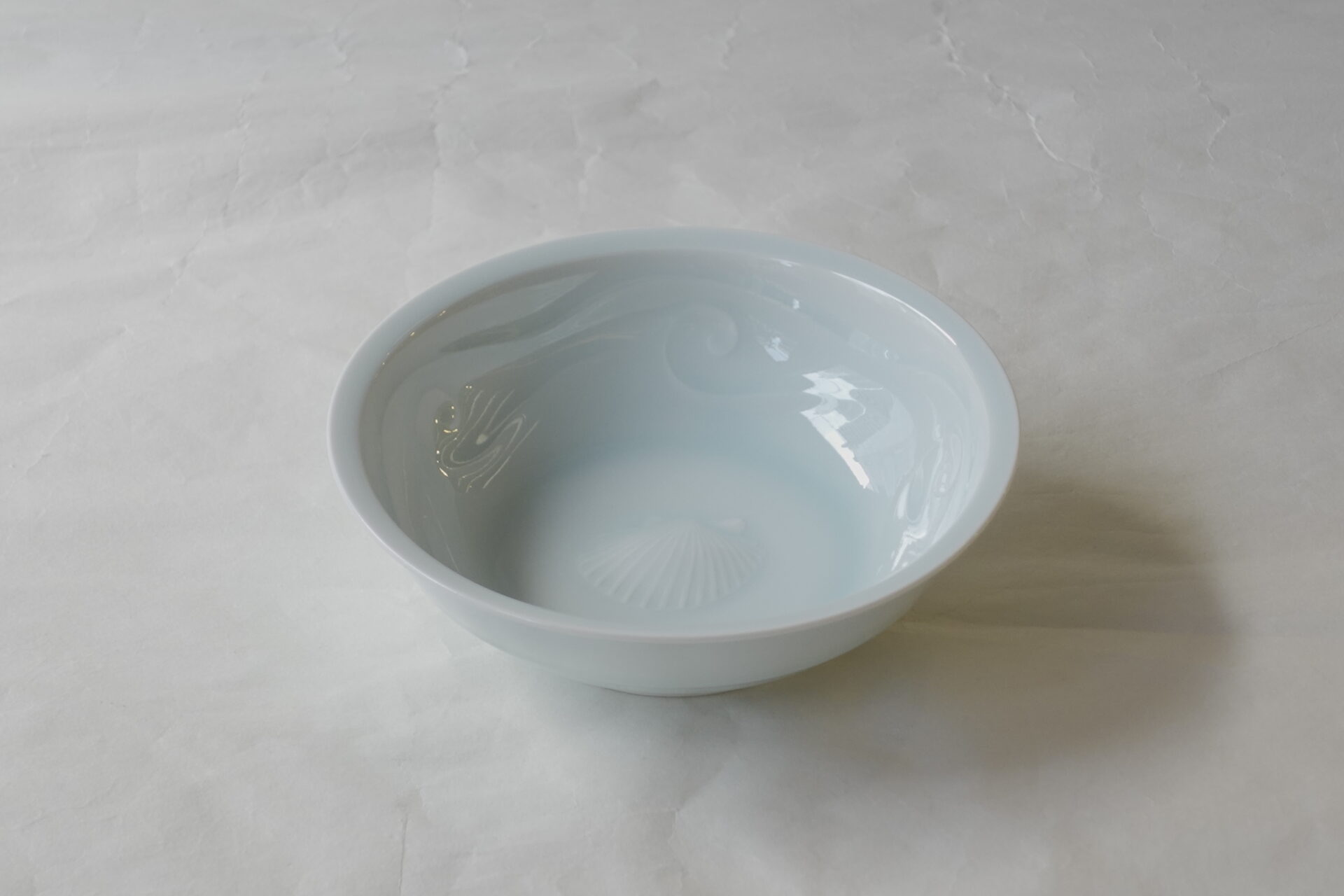 陶磁器 茶道 茶の湯 茶道具 美濃焼 青白磁 ６寸鉢 人間国宝 塚本快示 快山窯 品がある きれい 素晴らしい 有名 透明感 彫紋 美しい 気品 貝 波文様 立体的 存在感 シンプル 料理を引き立てる 重厚感 流麗 高い技術 美の極致 美濃焼 鉄瓶 陶器 漆 漆器 有田焼 金継ぎ 焼き物 食器 陶磁器 伝統工芸品 茶碗 工芸品 九谷焼 南部鉄器 陶芸 陶器市 岐阜 焼き物 磁器 瀬戸物 岐阜県 岐阜市 美殿町６−番地 小林漆陶 漆塗り器 織部焼 小林漆器 箸 金継ぎ お香 食器 茶道具 陶器 美濃焼専門店 お皿 ceramics ih pottery うつわ うつわ屋 お皿屋さん お茶 お茶碗 お箸 かまど この辺に陶器屋さんってあります とうきいち やきもの ガラス工房 ギフト　ギフトショップ マグカップ モダン焼物 レンジできる陶器 切子 南部鉄器 どこ　岐阜市南部鉄器販売店 南部鉄器購入 岐阜県器屋 土鍋 岐阜小洒落たお皿 お椀が出る店 器 塗り物 漆塗り 陶器屋さん 食器屋さん お椀 ひのき 岐阜城周辺茶道具 販売陶器 販売陶器屋さん 陶器店 漆器店 岐阜有名な器屋さん 岐阜県食器売ってるところ 岐阜駅 陶器工芸品店 徳利 売ってる店 急須販売 扇子 抹茶 掛け軸 修復 日本陶瓷 漆器 木の食器 樺細工 江戸切子 食器 漆の器 漆器 うるし 漆器店 漆塗 漆椀 火鉢 灰 美殿町商店街 美濃焼ショップ 岐阜市 湯呑み お店 付近 美濃焼き専門店 美濃焼販売 花瓶 茶器 オンライン輪島塗 なつめ 店近くのガラス屋さん 近くの陶器屋さん 酒器 ガラス 金継ぎ依頼 岐阜鉄器鉄瓶 取扱店 Japanese 陶器 修理 陶器専門店 陶器小売店 岐阜陶器屋 陶器店 陶磁器 陶磁器専門店 陶芸家 おすすめ お店 岐阜食洗機対応 漆椀 Gifu JapanesetablewareJapanesecrafts Japaneseceramics Japanesepottery Handcrafted TraditionalCrafts Japaneseculture Traditionalart Japaneseteautensils TeaCeremony Japaneselacquerware インテリア 一輪挿し 入れ物 陶芸 陶芸皿 陶器いろいろ 陶器店 絵皿 絵柄 オンラインショップ 置物 おひつ オーブントースター 置物スタイリッシュ お皿 オブジェ 置物かわいい お皿陶磁器 お椀陶器 陶器欠損補修 花瓶 貫入 傘立て 陶器花 カップ 花 陶磁器 陶器金継ぎ キャニスター 器 急須 京都 金彩 九州 急須 陶芸食器 コーヒーカップ コップ 小物入れ 皿 ごはん鍋 食洗機 修理 食器 修理金継ぎ 陶器販売 瀬戸物 染付 タンブラー 耐熱陶器 茶碗 近くの陶器店 通販 土物 通販 手作り陶器 陶磁器 鍋 棗 お茶道具セット 近くの茶道具店 荒目板 茶道具の扱い方 一閑茶張り 茶道具一式 糸巻棚 裏千家入門セット 薄板 歌花筒 茶道具通販 裏千家 円座 干支扇子 オンラインショップ 茶道具オンライン 茶道稽古セット 表千家茶道具 お抹茶セット 釜 かいし 懐紙 菓子器 懐紙入れ 皆具 官休庵 黒文字 桑小卓 黒茶碗 黒柿 建水 結界 携帯用茶道具 稽古用茶道具 香合 香炉 茶通箱 初心者セット 仕覆 茶道具収納箱 敷板 杓立て すいはつ 数寄屋袋 透木釜 数茶碗 炭斗 水滴 すいはつ 茶道具専門店