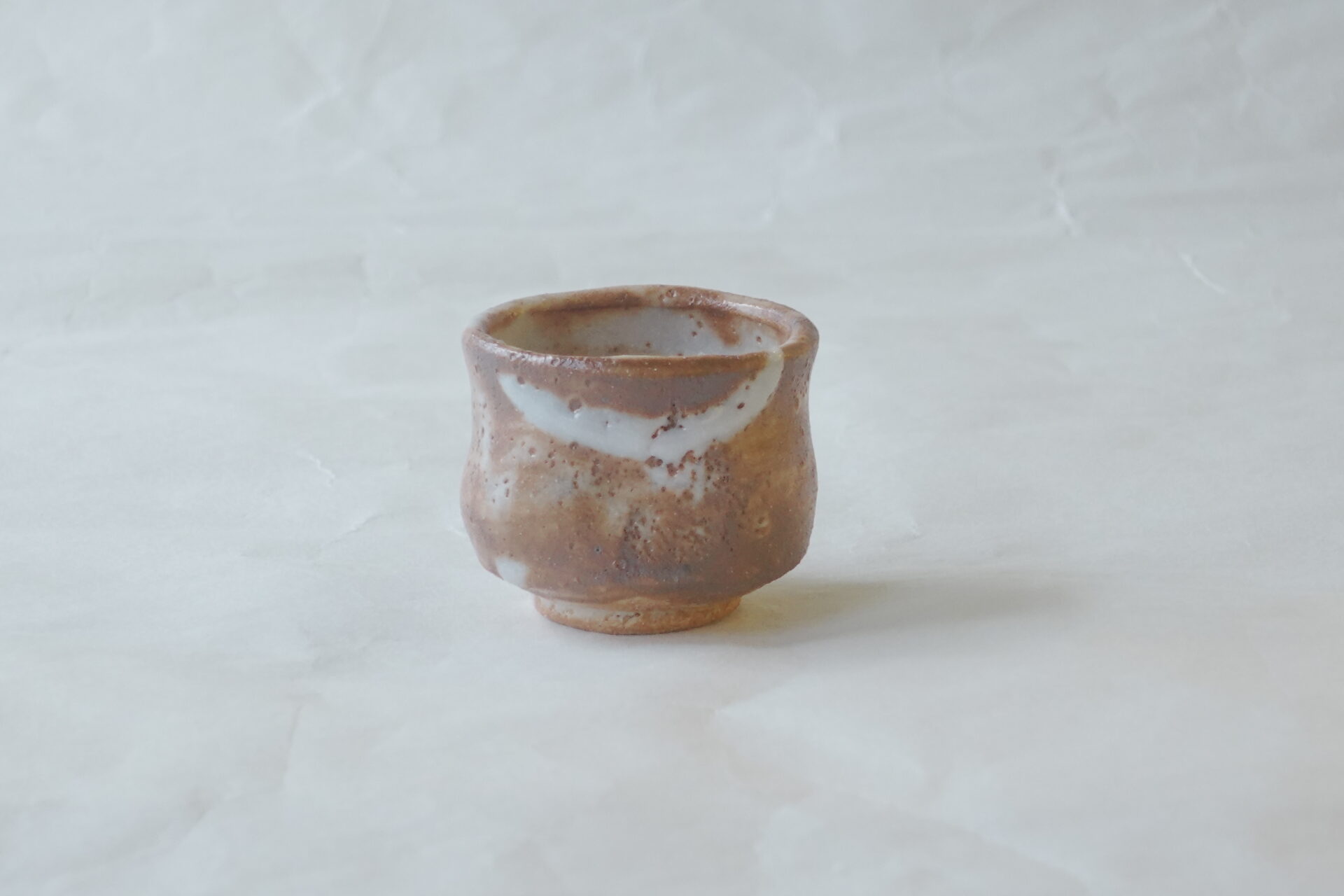 陶器 美濃焼 林亮次 荘山窯 志野 ぐい呑み 志野焼 侘びた風合い 貫入 飽きの来ない 窯変 飲みやすい ろくろ目 手にしっくり馴染む 持ちやすい 自家用 プレセント お土産 価値ある逸品 美濃焼 鉄瓶 陶器 漆 漆器 有田焼 金継ぎ 焼き物 食器 陶磁器 伝統工芸品 茶碗 工芸品 九谷焼 南部鉄器 陶芸 陶器市 岐阜 焼き物 磁器 瀬戸物 岐阜県 岐阜市 美殿町６−番地 小林漆陶 漆塗り器 織部焼 小林漆器 箸 金継ぎ お香 食器 茶道具 陶器 美濃焼専門店 お皿 ceramics ih pottery うつわ うつわ屋 お皿屋さん お茶 お茶碗 お箸 かまど この辺に陶器屋さんってあります とうきいち やきもの ガラス工房 ギフト　ギフトショップ マグカップ モダン焼物 レンジできる陶器 切子 南部鉄器 どこ　岐阜市南部鉄器販売店 南部鉄器購入 岐阜県器屋 土鍋 岐阜小洒落たお皿 お椀が出る店 器 塗り物 漆塗り 陶器屋さん 食器屋さん お椀 ひのき 岐阜城周辺茶道具 販売陶器 販売陶器屋さん 陶器店 漆器店 岐阜有名な器屋さん 岐阜県食器売ってるところ 岐阜駅 陶器工芸品店 徳利 売ってる店 急須販売 扇子 抹茶 掛け軸 修復 日本陶瓷 漆器 木の食器 樺細工 江戸切子 食器 漆の器 漆器 うるし 漆器店 漆塗 漆椀 火鉢 灰 美殿町商店街 美濃焼ショップ 岐阜市 湯呑み お店 付近 美濃焼き専門店 美濃焼販売 花瓶 茶器 オンライン輪島塗 なつめ 店近くのガラス屋さん 近くの陶器屋さん 酒器 ガラス 金継ぎ依頼 岐阜鉄器鉄瓶 取扱店 Japanese 陶器 修理 陶器専門店 陶器小売店 岐阜陶器屋 陶器店 陶磁器 陶磁器専門店 陶芸家 おすすめ お店 岐阜食洗機対応 漆椀 Gifu JapanesetablewareJapanesecrafts Japaneseceramics Japanesepottery Handcrafted TraditionalCrafts Japaneseculture Traditionalart Japaneseteautensils TeaCeremony Japaneselacquerware インテリア 一輪挿し 入れ物 陶芸 陶芸皿 陶器いろいろ 陶器店 絵皿 絵柄 オンラインショップ 置物 おひつ オーブントースター 置物スタイリッシュ お皿 オブジェ 置物かわいい お皿陶磁器 お椀陶器 陶器欠損補修 花瓶 貫入 傘立て 陶器花 カップ 花 陶磁器 陶器金継ぎ キャニスター 器 急須 京都 金彩 九州 急須 陶芸食器 コーヒーカップ コップ 小物入れ 皿 ごはん鍋 食洗機 修理 食器 修理金継ぎ 陶器販売 瀬戸物 染付 タンブラー 耐熱陶器 茶碗 近くの陶器店 通販 土物 通販 手作り陶器 陶磁器 鍋