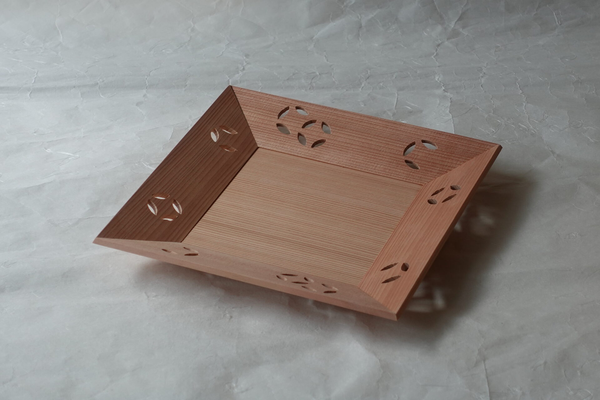 茶道 茶の湯 茶道具 越前塗 木製 干菓子器 杉木地 漆器 柾目 美しい 木目 木の味わい 七宝透かし 彫り 円満さが続く 吉祥文 縁起がいい 定番 盛皿 美濃焼 鉄瓶 陶器 漆 漆器 有田焼 金継ぎ 焼き物 食器 陶磁器 伝統工芸品 茶碗 工芸品 九谷焼 南部鉄器 陶芸 陶器市 岐阜 焼き物 磁器 瀬戸物 岐阜県 岐阜市 美殿町６−番地 小林漆陶 漆塗り器 織部焼 小林漆器 箸 金継ぎ お香 食器 茶道具 陶器 美濃焼専門店 お皿 ceramics ih pottery うつわ うつわ屋 お皿屋さん お茶 お茶碗 お箸 かまど この辺に陶器屋さんってあります とうきいち やきもの ガラス工房 ギフト　ギフトショップ マグカップ モダン焼物 レンジできる陶器 切子 南部鉄器 どこ　岐阜市南部鉄器販売店 南部鉄器購入 岐阜県器屋 土鍋 岐阜小洒落たお皿 お椀が出る店 器 塗り物 漆塗り 陶器屋さん 食器屋さん お椀 ひのき 岐阜城周辺茶道具 販売陶器 販売陶器屋さん 陶器店 漆器店 岐阜有名な器屋さん 岐阜県食器売ってるところ 岐阜駅 陶器工芸品店 徳利 売ってる店 急須販売 扇子 抹茶 掛け軸 修復 日本陶瓷 漆器 木の食器 樺細工 江戸切子 食器 漆の器 漆器 うるし 漆器店 漆塗 漆椀 火鉢 灰 美殿町商店街 美濃焼ショップ 岐阜市 湯呑み お店 付近 美濃焼き専門店 美濃焼販売 花瓶 茶器 オンライン輪島塗 なつめ 店近くのガラス屋さん 近くの陶器屋さん 酒器 ガラス 金継ぎ依頼 岐阜鉄器鉄瓶 取扱店 Japanese 陶器 修理 陶器専門店 陶器小売店 岐阜陶器屋 陶器店 陶磁器 陶磁器専門店 陶芸家 おすすめ お店 岐阜食洗機対応 漆椀 Gifu JapanesetablewareJapanesecrafts Japaneseceramics Japanesepottery Handcrafted TraditionalCrafts Japaneseculture Traditionalart Japaneseteautensils TeaCeremony Japaneselacquerware 棗 お茶道具セット 近くの茶道具店 荒目板 茶道具の扱い方 一閑茶張り 茶道具一式 糸巻棚 裏千家入門セット 薄板 歌花筒 茶道具通販 裏千家 円座 干支扇子 オンラインショップ 茶道具オンライン 茶道稽古セット 表千家茶道具 お抹茶セット 釜 かいし 懐紙 菓子器 懐紙入れ 皆具 官休庵 黒文字 桑小卓 黒茶碗 黒柿 建水 結界 携帯用茶道具 稽古用茶道具 香合 香炉 茶通箱 初心者セット 仕覆 茶道具収納箱 敷板 杓立て すいはつ 数寄屋袋 透木釜 数茶碗 炭斗 水滴 すいはつ 茶道具専門店