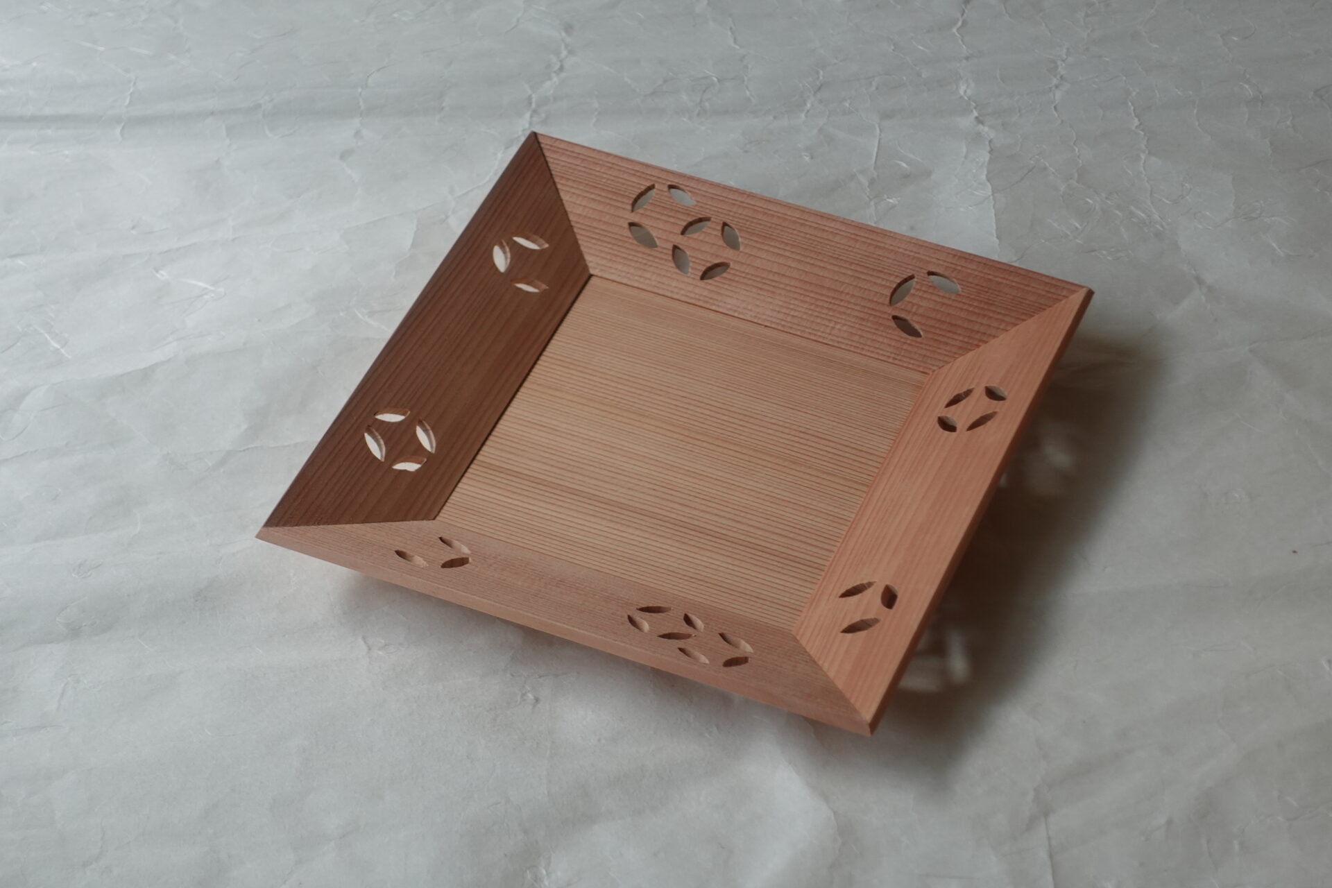 茶道 茶の湯 茶道具 越前塗 木製 干菓子器 杉木地 漆器 柾目 美しい 木目 木の味わい 七宝透かし 彫り 円満さが続く 吉祥文 縁起がいい 定番 盛皿 美濃焼 鉄瓶 陶器 漆 漆器 有田焼 金継ぎ 焼き物 食器 陶磁器 伝統工芸品 茶碗 工芸品 九谷焼 南部鉄器 陶芸 陶器市 岐阜 焼き物 磁器 瀬戸物 岐阜県 岐阜市 美殿町６−番地 小林漆陶 漆塗り器 織部焼 小林漆器 箸 金継ぎ お香 食器 茶道具 陶器 美濃焼専門店 お皿 ceramics ih pottery うつわ うつわ屋 お皿屋さん お茶 お茶碗 お箸 かまど この辺に陶器屋さんってあります とうきいち やきもの ガラス工房 ギフト　ギフトショップ マグカップ モダン焼物 レンジできる陶器 切子 南部鉄器 どこ　岐阜市南部鉄器販売店 南部鉄器購入 岐阜県器屋 土鍋 岐阜小洒落たお皿 お椀が出る店 器 塗り物 漆塗り 陶器屋さん 食器屋さん お椀 ひのき 岐阜城周辺茶道具 販売陶器 販売陶器屋さん 陶器店 漆器店 岐阜有名な器屋さん 岐阜県食器売ってるところ 岐阜駅 陶器工芸品店 徳利 売ってる店 急須販売 扇子 抹茶 掛け軸 修復 日本陶瓷 漆器 木の食器 樺細工 江戸切子 食器 漆の器 漆器 うるし 漆器店 漆塗 漆椀 火鉢 灰 美殿町商店街 美濃焼ショップ 岐阜市 湯呑み お店 付近 美濃焼き専門店 美濃焼販売 花瓶 茶器 オンライン輪島塗 なつめ 店近くのガラス屋さん 近くの陶器屋さん 酒器 ガラス 金継ぎ依頼 岐阜鉄器鉄瓶 取扱店 Japanese 陶器 修理 陶器専門店 陶器小売店 岐阜陶器屋 陶器店 陶磁器 陶磁器専門店 陶芸家 おすすめ お店 岐阜食洗機対応 漆椀 Gifu JapanesetablewareJapanesecrafts Japaneseceramics Japanesepottery Handcrafted TraditionalCrafts Japaneseculture Traditionalart Japaneseteautensils TeaCeremony Japaneselacquerware 棗 お茶道具セット 近くの茶道具店 荒目板 茶道具の扱い方 一閑茶張り 茶道具一式 糸巻棚 裏千家入門セット 薄板 歌花筒 茶道具通販 裏千家 円座 干支扇子 オンラインショップ 茶道具オンライン 茶道稽古セット 表千家茶道具 お抹茶セット 釜 かいし 懐紙 菓子器 懐紙入れ 皆具 官休庵 黒文字 桑小卓 黒茶碗 黒柿 建水 結界 携帯用茶道具 稽古用茶道具 香合 香炉 茶通箱 初心者セット 仕覆 茶道具収納箱 敷板 杓立て すいはつ 数寄屋袋 透木釜 数茶碗 炭斗 水滴 すいはつ 茶道具専門店