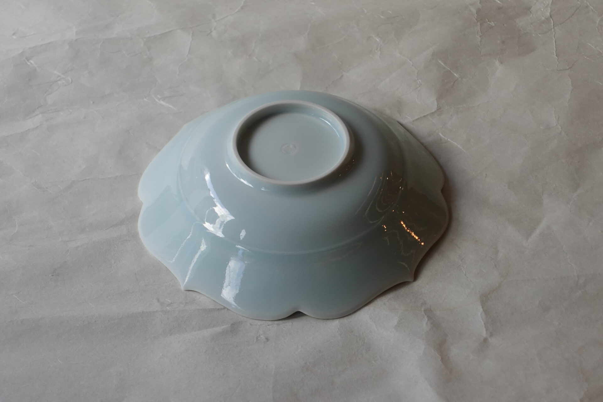 陶磁器 美濃焼 青白磁 6寸鉢 人間国宝 塚本快示 快山窯 品がある きれい 素晴らしい 透明感 彫紋 美しい 気品 唐草 緻密 縁起がいい 繁栄 末永く続く 家運興隆 子孫繁栄 輪花 料理を引き立てる 薄手 繊細 使いやすい 流麗な文様 高い技術 美の極致 美濃焼 鉄瓶 陶器 漆 漆器 有田焼 金継ぎ 焼き物 食器 陶磁器 伝統工芸品 茶碗 工芸品 九谷焼 南部鉄器 陶芸 陶器市 岐阜 焼き物 磁器 瀬戸物 岐阜県 岐阜市 美殿町６−番地 小林漆陶 漆塗り器 織部焼 小林漆器 箸 金継ぎ お香 食器 茶道具 陶器 美濃焼専門店 お皿 ceramics ih pottery うつわ うつわ屋 お皿屋さん お茶 お茶碗 お箸 かまど この辺に陶器屋さんってあります とうきいち やきもの ガラス工房 ギフト　ギフトショップ マグカップ モダン焼物 レンジできる陶器 切子 南部鉄器 どこ　岐阜市南部鉄器販売店 南部鉄器購入 岐阜県器屋 土鍋 岐阜小洒落たお皿 お椀が出る店 器 塗り物 漆塗り 陶器屋さん 食器屋さん お椀 ひのき 岐阜城周辺茶道具 販売陶器 販売陶器屋さん 陶器店 漆器店 岐阜有名な器屋さん 岐阜県食器売ってるところ 岐阜駅 陶器工芸品店 徳利 売ってる店 急須販売 扇子 抹茶 掛け軸 修復 日本陶瓷 漆器 木の食器 樺細工 江戸切子 食器 漆の器 漆器 うるし 漆器店 漆塗 漆椀 火鉢 灰 美殿町商店街 美濃焼ショップ 岐阜市 湯呑み お店 付近 美濃焼き専門店 美濃焼販売 花瓶 茶器 オンライン輪島塗 なつめ 店近くのガラス屋さん 近くの陶器屋さん 酒器 ガラス 金継ぎ依頼 岐阜鉄器鉄瓶 取扱店 Japanese 陶器 修理 陶器専門店 陶器小売店 岐阜陶器屋 陶器店 陶磁器 陶磁器専門店 陶芸家 おすすめ お店 岐阜食洗機対応 漆椀 Gifu JapanesetablewareJapanesecrafts Japaneseceramics Japanesepottery Handcrafted TraditionalCrafts Japaneseculture Traditionalart Japaneseteautensils TeaCeremony Japaneselacquerware インテリア 一輪挿し 入れ物 陶芸 陶芸皿 陶器いろいろ 陶器店 絵皿 絵柄 オンラインショップ 置物 おひつ オーブントースター 置物スタイリッシュ お皿 オブジェ 置物かわいい お皿陶磁器 お椀陶器 陶器欠損補修 花瓶 貫入 傘立て 陶器花 カップ 花 陶磁器 陶器金継ぎ キャニスター 器 急須 京都 金彩 九州 急須 陶芸食器 コーヒーカップ コップ 小物入れ 皿 ごはん鍋 食洗機 修理 食器 修理金継ぎ 陶器販売 瀬戸物 染付 タンブラー 耐熱陶器 茶碗 近くの陶器店 通販 土物 通販 手作り陶器 陶磁器 鍋