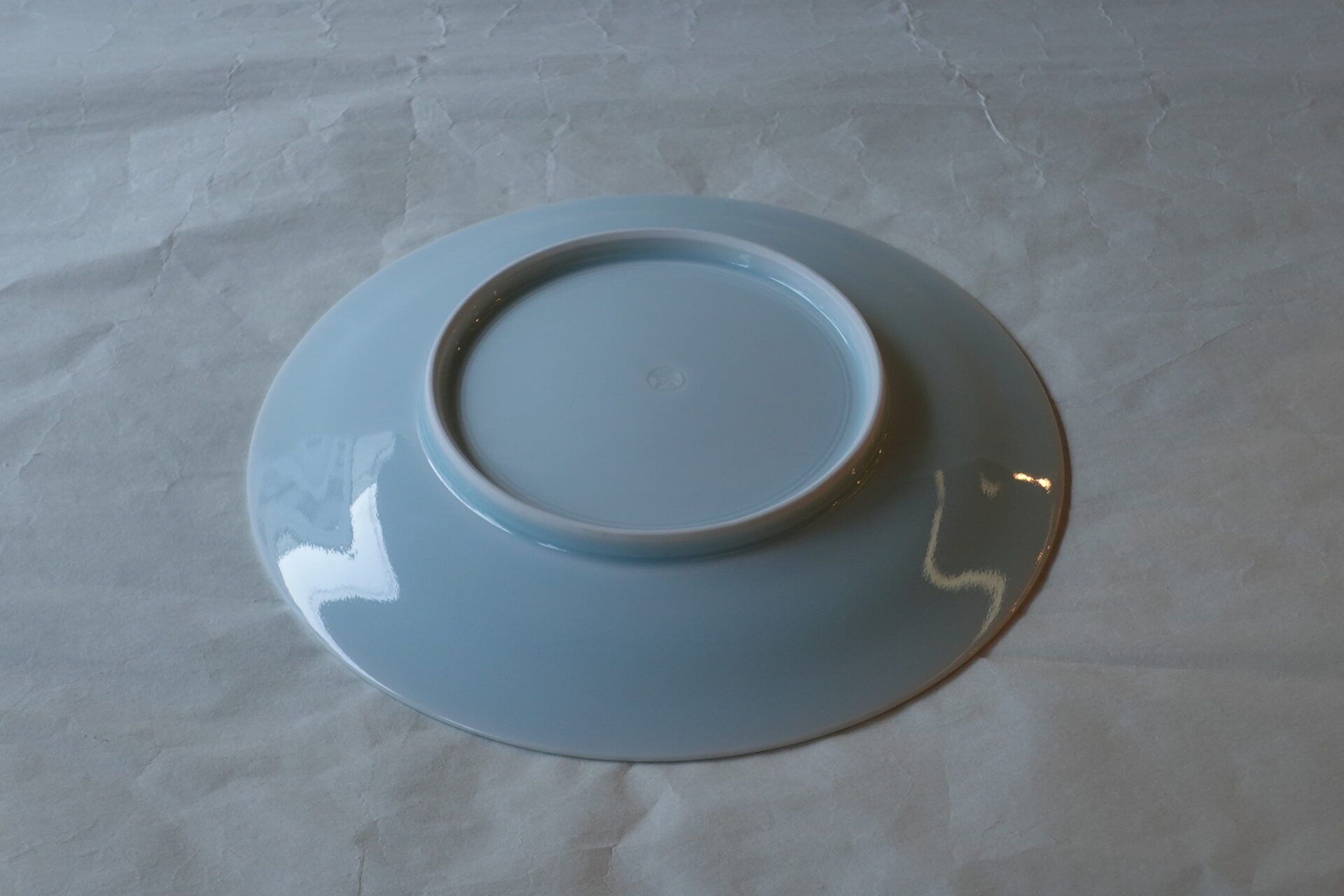 陶磁器 美濃焼 青白磁 8寸皿 人間国宝 塚本快示 快山窯 品がある きれい 素晴らしい 透明感 青海波 彫紋 美しい 気品 有名な文様 海の波 永遠に続くこと 縁起がいい 吉祥文 流麗 高い技術 美の極致 美濃焼 鉄瓶 陶器 漆 漆器 有田焼 金継ぎ 焼き物 食器 陶磁器 伝統工芸品 茶碗 工芸品 九谷焼 南部鉄器 陶芸 陶器市 岐阜 焼き物 磁器 瀬戸物 岐阜県 岐阜市 美殿町６−番地 小林漆陶 漆塗り器 織部焼 小林漆器 箸 金継ぎ お香 食器 茶道具 陶器 美濃焼専門店 お皿 ceramics ih pottery うつわ うつわ屋 お皿屋さん お茶 お茶碗 お箸 かまど この辺に陶器屋さんってあります とうきいち やきもの ガラス工房 ギフト　ギフトショップ マグカップ モダン焼物 レンジできる陶器 切子 南部鉄器 どこ　岐阜市南部鉄器販売店 南部鉄器購入 岐阜県器屋 土鍋 岐阜小洒落たお皿 お椀が出る店 器 塗り物 漆塗り 陶器屋さん 食器屋さん お椀 ひのき 岐阜城周辺茶道具 販売陶器 販売陶器屋さん 陶器店 漆器店 岐阜有名な器屋さん 岐阜県食器売ってるところ 岐阜駅 陶器工芸品店 徳利 売ってる店 急須販売 扇子 抹茶 掛け軸 修復 日本陶瓷 漆器 木の食器 樺細工 江戸切子 食器 漆の器 漆器 うるし 漆器店 漆塗 漆椀 火鉢 灰 美殿町商店街 美濃焼ショップ 岐阜市 湯呑み お店 付近 美濃焼き専門店 美濃焼販売 花瓶 茶器 オンライン輪島塗 なつめ 店近くのガラス屋さん 近くの陶器屋さん 酒器 ガラス 金継ぎ依頼 岐阜鉄器鉄瓶 取扱店 Japanese 陶器 修理 陶器専門店 陶器小売店 岐阜陶器屋 陶器店 陶磁器 陶磁器専門店 陶芸家 おすすめ お店 岐阜食洗機対応 漆椀 Gifu JapanesetablewareJapanesecrafts Japaneseceramics Japanesepottery Handcrafted TraditionalCrafts Japaneseculture Traditionalart Japaneseteautensils TeaCeremony Japaneselacquerware インテリア 一輪挿し 入れ物 陶芸 陶芸皿 陶器いろいろ 陶器店 絵皿 絵柄 オンラインショップ 置物 おひつ オーブントースター 置物スタイリッシュ お皿 オブジェ 置物かわいい お皿陶磁器 お椀陶器 陶器欠損補修 花瓶 貫入 傘立て 陶器花 カップ 花 陶磁器 陶器金継ぎ キャニスター 器 急須 京都 金彩 九州 急須 陶芸食器 コーヒーカップ コップ 小物入れ 皿 ごはん鍋 食洗機 修理 食器 修理金継ぎ 陶器販売 瀬戸物 染付 タンブラー 耐熱陶器 茶碗 近くの陶器店 通販 土物 通販 手作り陶器 陶磁器 鍋