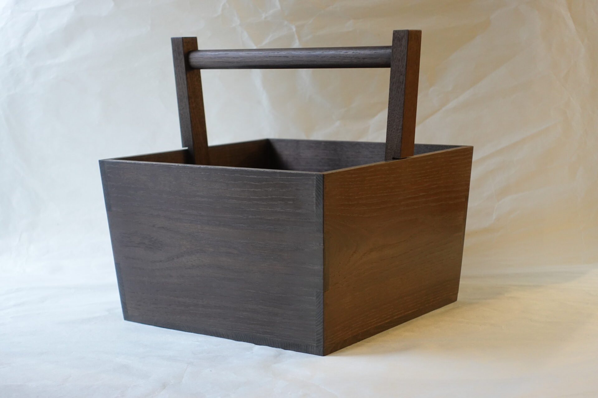 茶道 茶の湯 茶道具 日本製 箱炭斗 木製 手付 持ち運べる 出し入れしやすい形 頑丈 持ち手 軽い 使いやすい 持ちやすい 美しさ 究極の形 入れ物 機能的 美濃焼 鉄瓶 陶器 漆 漆器 有田焼 金継ぎ 焼き物 食器 陶磁器 伝統工芸品 茶碗 工芸品 九谷焼 南部鉄器 陶芸 陶器市 岐阜 焼き物 磁器 瀬戸物 岐阜県 岐阜市 美殿町６−番地 小林漆陶 漆塗り器 織部焼 小林漆器 箸 金継ぎ お香 食器 茶道具 陶器 美濃焼専門店 お皿 ceramics ih pottery うつわ うつわ屋 お皿屋さん お茶 お茶碗 お箸 かまど この辺に陶器屋さんってあります とうきいち やきもの ガラス工房 ギフト　ギフトショップ マグカップ モダン焼物 レンジできる陶器 切子 南部鉄器 どこ　岐阜市南部鉄器販売店 南部鉄器購入 岐阜県器屋 土鍋 岐阜小洒落たお皿 お椀が出る店 器 塗り物 漆塗り 陶器屋さん 食器屋さん お椀 ひのき 岐阜城周辺茶道具 販売陶器 販売陶器屋さん 陶器店 漆器店 岐阜有名な器屋さん 岐阜県食器売ってるところ 岐阜駅 陶器工芸品店 徳利 売ってる店 急須販売 扇子 抹茶 掛け軸 修復 日本陶瓷 漆器 木の食器 樺細工 江戸切子 食器 漆の器 漆器 うるし 漆器店 漆塗 漆椀 火鉢 灰 美殿町商店街 美濃焼ショップ 岐阜市 湯呑み お店 付近 美濃焼き専門店 美濃焼販売 花瓶 茶器 オンライン輪島塗 なつめ 店近くのガラス屋さん 近くの陶器屋さん 酒器 ガラス 金継ぎ依頼 岐阜鉄器鉄瓶 取扱店 Japanese 陶器 修理 陶器専門店 陶器小売店 岐阜陶器屋 陶器店 陶磁器 陶磁器専門店 陶芸家 おすすめ お店 岐阜食洗機対応 漆椀 Gifu JapanesetablewareJapanesecrafts Japaneseceramics Japanesepottery Handcrafted TraditionalCrafts Japaneseculture Traditionalart Japaneseteautensils TeaCeremony Japaneselacquerware 棗 お茶道具セット 近くの茶道具店 荒目板 茶道具の扱い方 一閑茶張り 茶道具一式 糸巻棚 裏千家入門セット 薄板 歌花筒 茶道具通販 裏千家 円座 干支扇子 オンラインショップ 茶道具オンライン 茶道稽古セット 表千家茶道具 お抹茶セット 釜 かいし 懐紙 菓子器 懐紙入れ 皆具 官休庵 黒文字 桑小卓 黒茶碗 黒柿 建水 結界 携帯用茶道具 稽古用茶道具 香合 香炉 茶通箱 初心者セット 仕覆 茶道具収納箱 敷板 杓立て すいはつ 数寄屋袋 透木釜 数茶碗 炭斗 水滴 すいはつ 茶道具専門店