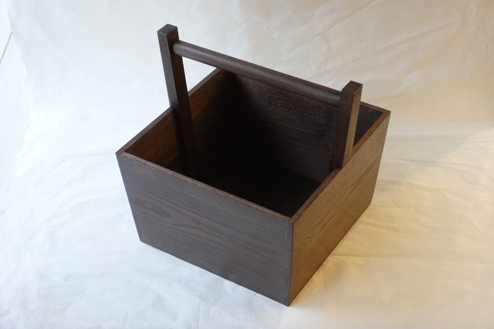 茶道 茶の湯 茶道具 日本製 箱炭斗 木製 手付 持ち運べる 出し入れしやすい形 頑丈 持ち手 軽い 使いやすい 持ちやすい 美しさ 究極の形 入れ物 機能的 美濃焼 鉄瓶 陶器 漆 漆器 有田焼 金継ぎ 焼き物 食器 陶磁器 伝統工芸品 茶碗 工芸品 九谷焼 南部鉄器 陶芸 陶器市 岐阜 焼き物 磁器 瀬戸物 岐阜県 岐阜市 美殿町６−番地 小林漆陶 漆塗り器 織部焼 小林漆器 箸 金継ぎ お香 食器 茶道具 陶器 美濃焼専門店 お皿 ceramics ih pottery うつわ うつわ屋 お皿屋さん お茶 お茶碗 お箸 かまど この辺に陶器屋さんってあります とうきいち やきもの ガラス工房 ギフト　ギフトショップ マグカップ モダン焼物 レンジできる陶器 切子 南部鉄器 どこ　岐阜市南部鉄器販売店 南部鉄器購入 岐阜県器屋 土鍋 岐阜小洒落たお皿 お椀が出る店 器 塗り物 漆塗り 陶器屋さん 食器屋さん お椀 ひのき 岐阜城周辺茶道具 販売陶器 販売陶器屋さん 陶器店 漆器店 岐阜有名な器屋さん 岐阜県食器売ってるところ 岐阜駅 陶器工芸品店 徳利 売ってる店 急須販売 扇子 抹茶 掛け軸 修復 日本陶瓷 漆器 木の食器 樺細工 江戸切子 食器 漆の器 漆器 うるし 漆器店 漆塗 漆椀 火鉢 灰 美殿町商店街 美濃焼ショップ 岐阜市 湯呑み お店 付近 美濃焼き専門店 美濃焼販売 花瓶 茶器 オンライン輪島塗 なつめ 店近くのガラス屋さん 近くの陶器屋さん 酒器 ガラス 金継ぎ依頼 岐阜鉄器鉄瓶 取扱店 Japanese 陶器 修理 陶器専門店 陶器小売店 岐阜陶器屋 陶器店 陶磁器 陶磁器専門店 陶芸家 おすすめ お店 岐阜食洗機対応 漆椀 Gifu JapanesetablewareJapanesecrafts Japaneseceramics Japanesepottery Handcrafted TraditionalCrafts Japaneseculture Traditionalart Japaneseteautensils TeaCeremony Japaneselacquerware 棗 お茶道具セット 近くの茶道具店 荒目板 茶道具の扱い方 一閑茶張り 茶道具一式 糸巻棚 裏千家入門セット 薄板 歌花筒 茶道具通販 裏千家 円座 干支扇子 オンラインショップ 茶道具オンライン 茶道稽古セット 表千家茶道具 お抹茶セット 釜 かいし 懐紙 菓子器 懐紙入れ 皆具 官休庵 黒文字 桑小卓 黒茶碗 黒柿 建水 結界 携帯用茶道具 稽古用茶道具 香合 香炉 茶通箱 初心者セット 仕覆 茶道具収納箱 敷板 杓立て すいはつ 数寄屋袋 透木釜 数茶碗 炭斗 水滴 すいはつ 茶道具専門店