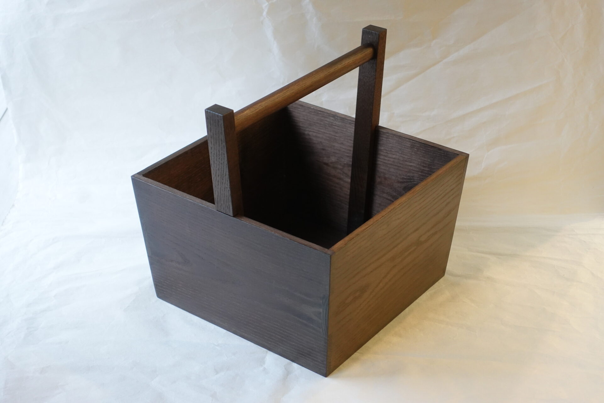 茶道 茶の湯 茶道具 日本製 箱炭斗 木製 手付 持ち運べる 出し入れしやすい形 頑丈 持ち手 軽い 使いやすい 持ちやすい 美しさ 究極の形 入れ物 機能的 美濃焼 鉄瓶 陶器 漆 漆器 有田焼 金継ぎ 焼き物 食器 陶磁器 伝統工芸品 茶碗 工芸品 九谷焼 南部鉄器 陶芸 陶器市 岐阜 焼き物 磁器 瀬戸物 岐阜県 岐阜市 美殿町６−番地 小林漆陶 漆塗り器 織部焼 小林漆器 箸 金継ぎ お香 食器 茶道具 陶器 美濃焼専門店 お皿 ceramics ih pottery うつわ うつわ屋 お皿屋さん お茶 お茶碗 お箸 かまど この辺に陶器屋さんってあります とうきいち やきもの ガラス工房 ギフト　ギフトショップ マグカップ モダン焼物 レンジできる陶器 切子 南部鉄器 どこ　岐阜市南部鉄器販売店 南部鉄器購入 岐阜県器屋 土鍋 岐阜小洒落たお皿 お椀が出る店 器 塗り物 漆塗り 陶器屋さん 食器屋さん お椀 ひのき 岐阜城周辺茶道具 販売陶器 販売陶器屋さん 陶器店 漆器店 岐阜有名な器屋さん 岐阜県食器売ってるところ 岐阜駅 陶器工芸品店 徳利 売ってる店 急須販売 扇子 抹茶 掛け軸 修復 日本陶瓷 漆器 木の食器 樺細工 江戸切子 食器 漆の器 漆器 うるし 漆器店 漆塗 漆椀 火鉢 灰 美殿町商店街 美濃焼ショップ 岐阜市 湯呑み お店 付近 美濃焼き専門店 美濃焼販売 花瓶 茶器 オンライン輪島塗 なつめ 店近くのガラス屋さん 近くの陶器屋さん 酒器 ガラス 金継ぎ依頼 岐阜鉄器鉄瓶 取扱店 Japanese 陶器 修理 陶器専門店 陶器小売店 岐阜陶器屋 陶器店 陶磁器 陶磁器専門店 陶芸家 おすすめ お店 岐阜食洗機対応 漆椀 Gifu JapanesetablewareJapanesecrafts Japaneseceramics Japanesepottery Handcrafted TraditionalCrafts Japaneseculture Traditionalart Japaneseteautensils TeaCeremony Japaneselacquerware 棗 お茶道具セット 近くの茶道具店 荒目板 茶道具の扱い方 一閑茶張り 茶道具一式 糸巻棚 裏千家入門セット 薄板 歌花筒 茶道具通販 裏千家 円座 干支扇子 オンラインショップ 茶道具オンライン 茶道稽古セット 表千家茶道具 お抹茶セット 釜 かいし 懐紙 菓子器 懐紙入れ 皆具 官休庵 黒文字 桑小卓 黒茶碗 黒柿 建水 結界 携帯用茶道具 稽古用茶道具 香合 香炉 茶通箱 初心者セット 仕覆 茶道具収納箱 敷板 杓立て すいはつ 数寄屋袋 透木釜 数茶碗 炭斗 水滴 すいはつ 茶道具専門店