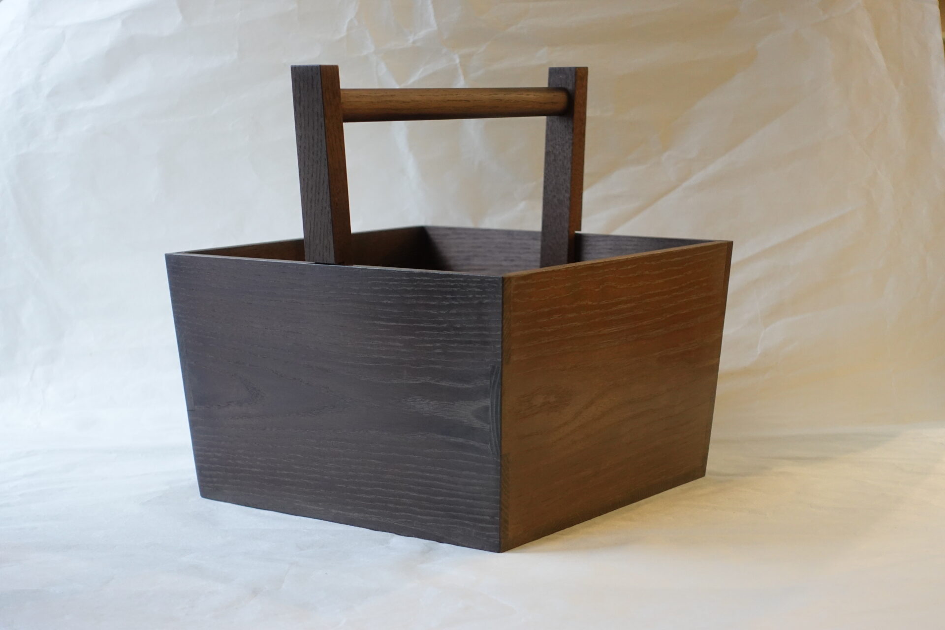 茶道 茶の湯 茶道具 日本製 箱炭斗 木製 手付 持ち運べる 出し入れしやすい形 頑丈 持ち手 軽い 使いやすい 持ちやすい 美しさ 究極の形 入れ物 機能的 美濃焼 鉄瓶 陶器 漆 漆器 有田焼 金継ぎ 焼き物 食器 陶磁器 伝統工芸品 茶碗 工芸品 九谷焼 南部鉄器 陶芸 陶器市 岐阜 焼き物 磁器 瀬戸物 岐阜県 岐阜市 美殿町６−番地 小林漆陶 漆塗り器 織部焼 小林漆器 箸 金継ぎ お香 食器 茶道具 陶器 美濃焼専門店 お皿 ceramics ih pottery うつわ うつわ屋 お皿屋さん お茶 お茶碗 お箸 かまど この辺に陶器屋さんってあります とうきいち やきもの ガラス工房 ギフト　ギフトショップ マグカップ モダン焼物 レンジできる陶器 切子 南部鉄器 どこ　岐阜市南部鉄器販売店 南部鉄器購入 岐阜県器屋 土鍋 岐阜小洒落たお皿 お椀が出る店 器 塗り物 漆塗り 陶器屋さん 食器屋さん お椀 ひのき 岐阜城周辺茶道具 販売陶器 販売陶器屋さん 陶器店 漆器店 岐阜有名な器屋さん 岐阜県食器売ってるところ 岐阜駅 陶器工芸品店 徳利 売ってる店 急須販売 扇子 抹茶 掛け軸 修復 日本陶瓷 漆器 木の食器 樺細工 江戸切子 食器 漆の器 漆器 うるし 漆器店 漆塗 漆椀 火鉢 灰 美殿町商店街 美濃焼ショップ 岐阜市 湯呑み お店 付近 美濃焼き専門店 美濃焼販売 花瓶 茶器 オンライン輪島塗 なつめ 店近くのガラス屋さん 近くの陶器屋さん 酒器 ガラス 金継ぎ依頼 岐阜鉄器鉄瓶 取扱店 Japanese 陶器 修理 陶器専門店 陶器小売店 岐阜陶器屋 陶器店 陶磁器 陶磁器専門店 陶芸家 おすすめ お店 岐阜食洗機対応 漆椀 Gifu JapanesetablewareJapanesecrafts Japaneseceramics Japanesepottery Handcrafted TraditionalCrafts Japaneseculture Traditionalart Japaneseteautensils TeaCeremony Japaneselacquerware 棗 お茶道具セット 近くの茶道具店 荒目板 茶道具の扱い方 一閑茶張り 茶道具一式 糸巻棚 裏千家入門セット 薄板 歌花筒 茶道具通販 裏千家 円座 干支扇子 オンラインショップ 茶道具オンライン 茶道稽古セット 表千家茶道具 お抹茶セット 釜 かいし 懐紙 菓子器 懐紙入れ 皆具 官休庵 黒文字 桑小卓 黒茶碗 黒柿 建水 結界 携帯用茶道具 稽古用茶道具 香合 香炉 茶通箱 初心者セット 仕覆 茶道具収納箱 敷板 杓立て すいはつ 数寄屋袋 透木釜 数茶碗 炭斗 水滴 すいはつ 茶道具専門店