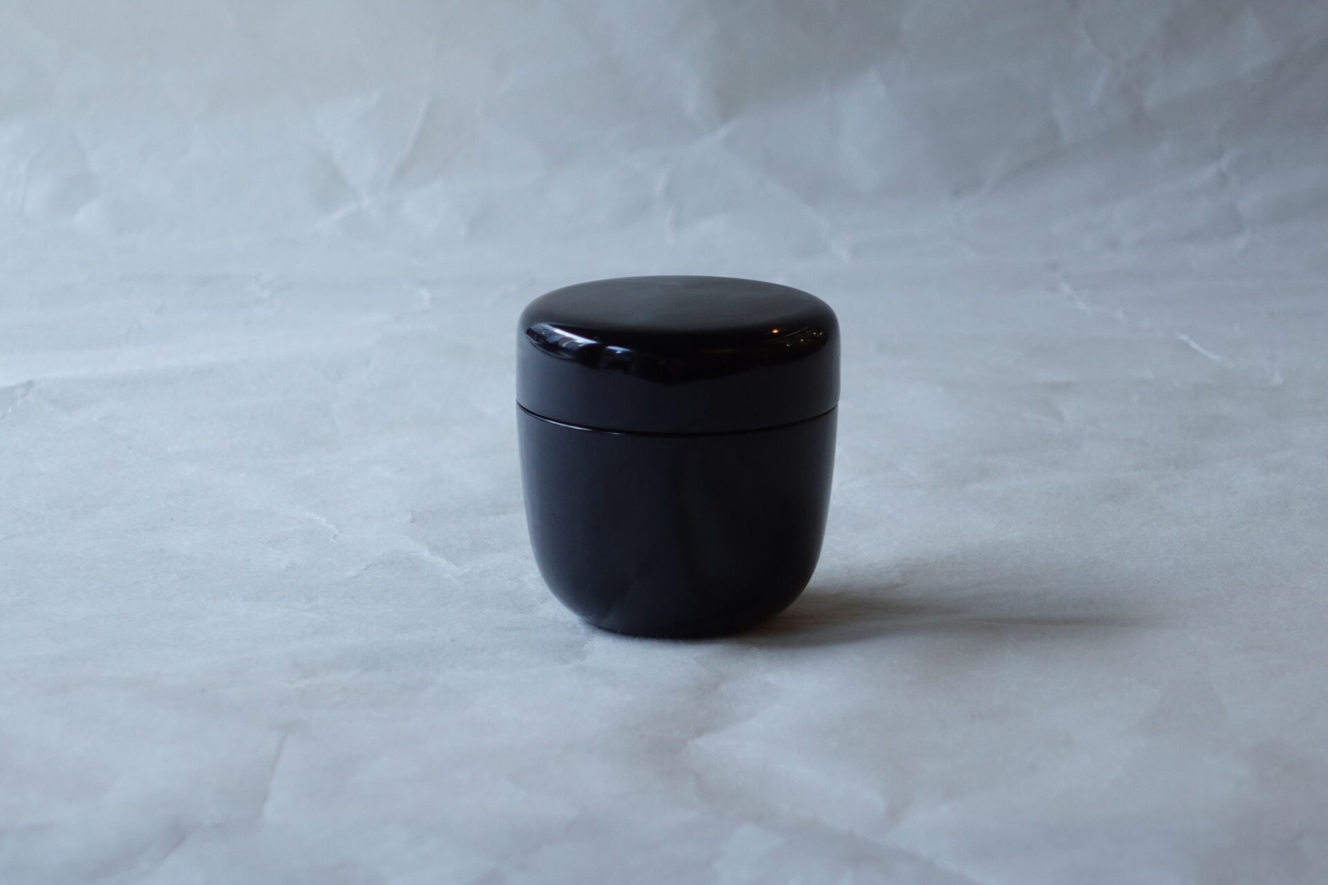 茶道 茶の湯 茶道具 山中塗 木製 茶器 棗 薄茶 二寸棗 野点 携帯用 便利 うるし塗り 本物志向 小ぶり コンパクト 黒真塗り シンプル 飽きが来ない 永く使える 美濃焼 鉄瓶 陶器 漆 漆器 有田焼 金継ぎ 焼き物 食器 陶磁器 伝統工芸品 茶碗 工芸品 九谷焼 南部鉄器 陶芸 陶器市 岐阜 焼き物 磁器 瀬戸物 岐阜県 岐阜市 美殿町６−番地 小林漆陶 漆塗り器 織部焼 小林漆器 箸 金継ぎ お香 食器 茶道具 陶器 美濃焼専門店 お皿 ceramics ih pottery うつわ うつわ屋 お皿屋さん お茶 お茶碗 お箸 かまど この辺に陶器屋さんってあります とうきいち やきもの ガラス工房 ギフト　ギフトショップ マグカップ モダン焼物 レンジできる陶器 切子 南部鉄器 どこ　岐阜市南部鉄器販売店 南部鉄器購入 岐阜県器屋 土鍋 岐阜小洒落たお皿 お椀が出る店 器 塗り物 漆塗り 陶器屋さん 食器屋さん お椀 ひのき 岐阜城周辺茶道具 販売陶器 販売陶器屋さん 陶器店 漆器店 岐阜有名な器屋さん 岐阜県食器売ってるところ 岐阜駅 陶器工芸品店 徳利 売ってる店 急須販売 扇子 抹茶 掛け軸 修復 日本陶瓷 漆器 木の食器 樺細工 江戸切子 食器 漆の器 漆器 うるし 漆器店 漆塗 漆椀 火鉢 灰 美殿町商店街 美濃焼ショップ 岐阜市 湯呑み お店 付近 美濃焼き専門店 美濃焼販売 花瓶 茶器 オンライン輪島塗 なつめ 店近くのガラス屋さん 近くの陶器屋さん 酒器 ガラス 金継ぎ依頼 岐阜鉄器鉄瓶 取扱店 Japanese 陶器 修理 陶器専門店 陶器小売店 岐阜陶器屋 陶器店 陶磁器 陶磁器専門店 陶芸家 おすすめ お店 岐阜食洗機対応 漆椀 Gifu JapanesetablewareJapanesecrafts Japaneseceramics Japanesepottery Handcrafted TraditionalCrafts Japaneseculture Traditionalart Japaneseteautensils TeaCeremony Japaneselacquerware 棗 お茶道具セット 近くの茶道具店 荒目板 茶道具の扱い方 一閑茶張り 茶道具一式 糸巻棚 裏千家入門セット 薄板 歌花筒 茶道具通販 裏千家 円座 干支扇子 オンラインショップ 茶道具オンライン 茶道稽古セット 表千家茶道具 お抹茶セット 釜 かいし 懐紙 菓子器 懐紙入れ 皆具 官休庵 黒文字 桑小卓 黒茶碗 黒柿 建水 結界 携帯用茶道具 稽古用茶道具 香合 香炉 茶通箱 初心者セット 仕覆 茶道具収納箱 敷板 杓立て すいはつ 数寄屋袋 透木釜 数茶碗 炭斗 水滴 すいはつ 茶道具専門店