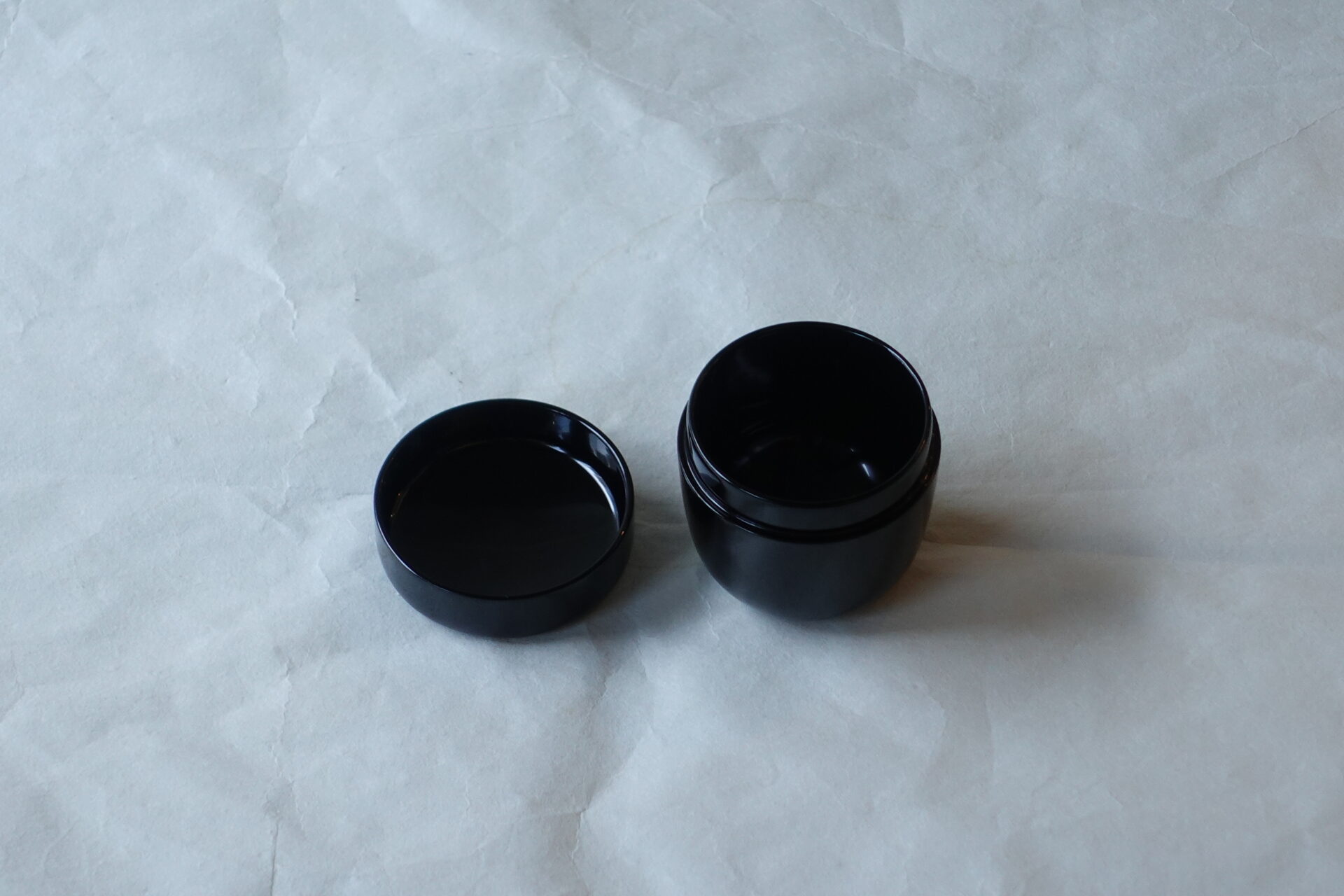 茶道 茶の湯 茶道具 山中塗 木製 茶器 棗 薄茶 二寸棗 野点 携帯用 便利 うるし塗り 本物志向 小ぶり コンパクト 黒真塗り シンプル 飽きが来ない 永く使える 美濃焼 鉄瓶 陶器 漆 漆器 有田焼 金継ぎ 焼き物 食器 陶磁器 伝統工芸品 茶碗 工芸品 九谷焼 南部鉄器 陶芸 陶器市 岐阜 焼き物 磁器 瀬戸物 岐阜県 岐阜市 美殿町６−番地 小林漆陶 漆塗り器 織部焼 小林漆器 箸 金継ぎ お香 食器 茶道具 陶器 美濃焼専門店 お皿 ceramics ih pottery うつわ うつわ屋 お皿屋さん お茶 お茶碗 お箸 かまど この辺に陶器屋さんってあります とうきいち やきもの ガラス工房 ギフト　ギフトショップ マグカップ モダン焼物 レンジできる陶器 切子 南部鉄器 どこ　岐阜市南部鉄器販売店 南部鉄器購入 岐阜県器屋 土鍋 岐阜小洒落たお皿 お椀が出る店 器 塗り物 漆塗り 陶器屋さん 食器屋さん お椀 ひのき 岐阜城周辺茶道具 販売陶器 販売陶器屋さん 陶器店 漆器店 岐阜有名な器屋さん 岐阜県食器売ってるところ 岐阜駅 陶器工芸品店 徳利 売ってる店 急須販売 扇子 抹茶 掛け軸 修復 日本陶瓷 漆器 木の食器 樺細工 江戸切子 食器 漆の器 漆器 うるし 漆器店 漆塗 漆椀 火鉢 灰 美殿町商店街 美濃焼ショップ 岐阜市 湯呑み お店 付近 美濃焼き専門店 美濃焼販売 花瓶 茶器 オンライン輪島塗 なつめ 店近くのガラス屋さん 近くの陶器屋さん 酒器 ガラス 金継ぎ依頼 岐阜鉄器鉄瓶 取扱店 Japanese 陶器 修理 陶器専門店 陶器小売店 岐阜陶器屋 陶器店 陶磁器 陶磁器専門店 陶芸家 おすすめ お店 岐阜食洗機対応 漆椀 Gifu JapanesetablewareJapanesecrafts Japaneseceramics Japanesepottery Handcrafted TraditionalCrafts Japaneseculture Traditionalart Japaneseteautensils TeaCeremony Japaneselacquerware 棗 お茶道具セット 近くの茶道具店 荒目板 茶道具の扱い方 一閑茶張り 茶道具一式 糸巻棚 裏千家入門セット 薄板 歌花筒 茶道具通販 裏千家 円座 干支扇子 オンラインショップ 茶道具オンライン 茶道稽古セット 表千家茶道具 お抹茶セット 釜 かいし 懐紙 菓子器 懐紙入れ 皆具 官休庵 黒文字 桑小卓 黒茶碗 黒柿 建水 結界 携帯用茶道具 稽古用茶道具 香合 香炉 茶通箱 初心者セット 仕覆 茶道具収納箱 敷板 杓立て すいはつ 数寄屋袋 透木釜 数茶碗 炭斗 水滴 すいはつ 茶道具専門店